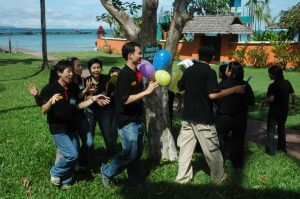 หลักสูตรหัวหน้างาน, หลักสูตรพัฒนาหัวหน้างาน, หลักสูตรหัวหน้างานยุคใหม่, การบริหาร, management, หัวหน้างาน, supervisor, การบังคับบัญชาสำหรับหัวหน้างาน, supervisory, บทบาทหัวหน้างาน, บทบาทและหน้าที่หัวหน้างาน, supervisory skill, การแก้ปัญหาและตัดสินใจ, problem solving, problem solving and decision making, การบริหารความขัดแย้ง, conflict, conflict management, การเป็นผู้นำ, leadership, ผู้นำ, leader, โค้ช, coach, การสอนงาน, coaching, การสั่งการ, การสั่งงาน, directing, การมอบหมายงาน, delegation, การควบคุมงาน, controlling, การจูงใจ, การจูงใจผู้ใต้บังคับบัญชา, การจูงใจลูกน้อง, motivation, การประเมินผลการปฏิบัติงาน, performance appraisal, การบริหารทรัพยากรบุคคล, human resource management, งานด้านบุคคล, hr, human resource, การบริหารทรัพยากรมนุษย์, การพัฒนาบุคลากร, แผนการฝึกอบรมประจำปี, training, training road map, การรักษาบุคลากร, engagement, การรักษาคนเก่ง, talent retention, การคิดอย่างเป็นระบบ, systematic thinking, การคิดสร้างสรรค์, creative thinking, การทำงานเป็นทีม, team, teamwork, การสื่อสาร, communication, การประสานงาน, cooperation, การเจรจาต่อรอง, negotiation, การนำเสนอ, present, presentation, presentation skill, presentation technique, การวางแผน, plan, planning, การจัดลำดับความสำคัญของงาน, priority setting, การให้คำปรึกษา, counseling, การเป็นพี่เลี้ยง, พี่เลี้ยง, mentor, mentoring, การสัมภาษณ์พนักงาน, interview, interviewing, ความฉลาดทางอารมณ์, E.Q., e.q., 5ส, การเพิ่มผลผลิต, productivity, การลดต้นทุน, cost, cost reduction, การขาย, sales, การตลาด, marketing, การให้บริการ, service, service mind, การบริหารลูกค้าสัมพันธ์, crm, customer relationship management, การบริหารเชิงกลยุทธ์, strategic management, การวางแผนกลยุทธ์, strategic planning, การกำหนดตัวชี้วัดในการทำงาน, kpi, การบริหารเวลา, time management, โหงวเฮ้ง, kaizen, บริษัท ไอเดียล อินโนเวชั่น จำกัด, ไอเดียลอินโนเวชั่น, วิชิต สุรพนานนท์ชัย, ดร.วิชิต สุรพนานนท์ชัย, บริษัทวางระบบองค์กร, วางระบบองค์กร, วางระบบบริษัท, รับวางระบบบริษัท, บริษัทวางระบบ, การวางระบบบริษัท, บริษัทที่ปรึกษา, บริษัทวางระบบด้านงานบุคคล, ที่ปรึกษา, งานที่ปรึกษา, ที่ปรึกษาด้าน hr, บริษัทที่ปรึกษาด้าน hr, ที่ปรึกษา hr, ปรึกษา hr, ที่ปรึกษางาน hr, ที่ปรึกษาด้านทรัพยากรบุคคล, บริษัท hr consultant, บริษัทที่ปรึกษาด้าน hrd, ที่ปรึกษา hrd, ปรึกษา hrd, ที่ปรึกษางาน hrd, บริษัทที่ปรึกษาธุรกิจ, บริษัทที่ปรึกษาจำกัด, ที่ปรึกษาองค์กร, บริษัทรับวางระบบ, วางระบบด้านงานบุคคล, วางระบบด้านการบริหาร, วางระบบด้าน hr, งานด้าน hr, ผู้เชี่ยวชาญด้าน hr, ที่ปรึกษาด้านการขาย, วางระบบด้านการขาย, ที่ปรึกษาด้านการตลาด, วางระบบด้านการตลาด, ที่ปรึกษาด้านบัญชี, วางระบบด้านบัญชี, ที่ปรึกษาด้านการเงิน, วางระบบด้านการเงิน, ที่ปรึกษาด้านบริการ, วางระบบด้านบริการ