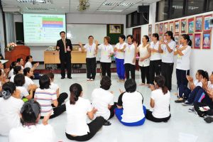 หลักสูตรหัวหน้างาน, หลักสูตรพัฒนาหัวหน้างาน, หลักสูตรหัวหน้างานยุคใหม่, การบริหาร, management, หัวหน้างาน, supervisor, การบังคับบัญชาสำหรับหัวหน้างาน, supervisory, บทบาทหัวหน้างาน, บทบาทและหน้าที่หัวหน้างาน, supervisory skill, การแก้ปัญหาและตัดสินใจ, problem solving, problem solving and decision making, การบริหารความขัดแย้ง, conflict, conflict management, การเป็นผู้นำ, leadership, ผู้นำ, leader, โค้ช, coach, การสอนงาน, coaching, การสั่งการ, การสั่งงาน, directing, การมอบหมายงาน, delegation, การควบคุมงาน, controlling, การจูงใจ, การจูงใจผู้ใต้บังคับบัญชา, การจูงใจลูกน้อง, motivation, การประเมินผลการปฏิบัติงาน, performance appraisal, การบริหารทรัพยากรบุคคล, human resource management, งานด้านบุคคล, hr, human resource, การบริหารทรัพยากรมนุษย์, การพัฒนาบุคลากร, แผนการฝึกอบรมประจำปี, training, training road map, การรักษาบุคลากร, engagement, การรักษาคนเก่ง, talent retention, การคิดอย่างเป็นระบบ, systematic thinking, การคิดสร้างสรรค์, creative thinking, การทำงานเป็นทีม, team, teamwork, การสื่อสาร, communication, การประสานงาน, cooperation, การเจรจาต่อรอง, negotiation, การนำเสนอ, present, presentation, presentation skill, presentation technique, การวางแผน, plan, planning, การจัดลำดับความสำคัญของงาน, priority setting, การให้คำปรึกษา, counseling, การเป็นพี่เลี้ยง, พี่เลี้ยง, mentor, mentoring, การสัมภาษณ์พนักงาน, interview, interviewing, ความฉลาดทางอารมณ์, E.Q., e.q., 5ส, การเพิ่มผลผลิต, productivity, การลดต้นทุน, cost, cost reduction, การขาย, sales, การตลาด, marketing, การให้บริการ, service, service mind, การบริหารลูกค้าสัมพันธ์, crm, customer relationship management, การบริหารเชิงกลยุทธ์, strategic management, การวางแผนกลยุทธ์, strategic planning, การกำหนดตัวชี้วัดในการทำงาน, kpi, การบริหารเวลา, time management, โหงวเฮ้ง, kaizen, บริษัท ไอเดียล อินโนเวชั่น จำกัด, ไอเดียลอินโนเวชั่น, วิชิต สุรพนานนท์ชัย, ดร.วิชิต สุรพนานนท์ชัย, บริษัทวางระบบองค์กร, วางระบบองค์กร, วางระบบบริษัท, รับวางระบบบริษัท, บริษัทวางระบบ, การวางระบบบริษัท, บริษัทที่ปรึกษา, บริษัทวางระบบด้านงานบุคคล, ที่ปรึกษา, งานที่ปรึกษา, ที่ปรึกษาด้าน hr, บริษัทที่ปรึกษาด้าน hr, ที่ปรึกษา hr, ปรึกษา hr, ที่ปรึกษางาน hr, ที่ปรึกษาด้านทรัพยากรบุคคล, บริษัท hr consultant, บริษัทที่ปรึกษาด้าน hrd, ที่ปรึกษา hrd, ปรึกษา hrd, ที่ปรึกษางาน hrd, บริษัทที่ปรึกษาธุรกิจ, บริษัทที่ปรึกษาจำกัด, ที่ปรึกษาองค์กร, บริษัทรับวางระบบ, วางระบบด้านงานบุคคล, วางระบบด้านการบริหาร, วางระบบด้าน hr, งานด้าน hr, ผู้เชี่ยวชาญด้าน hr, ที่ปรึกษาด้านการขาย, วางระบบด้านการขาย, ที่ปรึกษาด้านการตลาด, วางระบบด้านการตลาด, ที่ปรึกษาด้านบัญชี, วางระบบด้านบัญชี, ที่ปรึกษาด้านการเงิน, วางระบบด้านการเงิน, ที่ปรึกษาด้านบริการ, วางระบบด้านบริการ