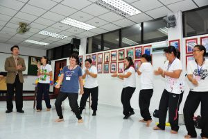 หลักสูตรหัวหน้างาน, หลักสูตรพัฒนาหัวหน้างาน, หลักสูตรหัวหน้างานยุคใหม่, การบริหาร, management, หัวหน้างาน, supervisor, การบังคับบัญชาสำหรับหัวหน้างาน, supervisory, บทบาทหัวหน้างาน, บทบาทและหน้าที่หัวหน้างาน, supervisory skill, การแก้ปัญหาและตัดสินใจ, problem solving, problem solving and decision making, การบริหารความขัดแย้ง, conflict, conflict management, การเป็นผู้นำ, leadership, ผู้นำ, leader, โค้ช, coach, การสอนงาน, coaching, การสั่งการ, การสั่งงาน, directing, การมอบหมายงาน, delegation, การควบคุมงาน, controlling, การจูงใจ, การจูงใจผู้ใต้บังคับบัญชา, การจูงใจลูกน้อง, motivation, การประเมินผลการปฏิบัติงาน, performance appraisal, การบริหารทรัพยากรบุคคล, human resource management, งานด้านบุคคล, hr, human resource, การบริหารทรัพยากรมนุษย์, การพัฒนาบุคลากร, แผนการฝึกอบรมประจำปี, training, training road map, การรักษาบุคลากร, engagement, การรักษาคนเก่ง, talent retention, การคิดอย่างเป็นระบบ, systematic thinking, การคิดสร้างสรรค์, creative thinking, การทำงานเป็นทีม, team, teamwork, การสื่อสาร, communication, การประสานงาน, cooperation, การเจรจาต่อรอง, negotiation, การนำเสนอ, present, presentation, presentation skill, presentation technique, การวางแผน, plan, planning, การจัดลำดับความสำคัญของงาน, priority setting, การให้คำปรึกษา, counseling, การเป็นพี่เลี้ยง, พี่เลี้ยง, mentor, mentoring, การสัมภาษณ์พนักงาน, interview, interviewing, ความฉลาดทางอารมณ์, E.Q., e.q., 5ส, การเพิ่มผลผลิต, productivity, การลดต้นทุน, cost, cost reduction, การขาย, sales, การตลาด, marketing, การให้บริการ, service, service mind, การบริหารลูกค้าสัมพันธ์, crm, customer relationship management, การบริหารเชิงกลยุทธ์, strategic management, การวางแผนกลยุทธ์, strategic planning, การกำหนดตัวชี้วัดในการทำงาน, kpi, การบริหารเวลา, time management, โหงวเฮ้ง, kaizen, บริษัท ไอเดียล อินโนเวชั่น จำกัด, ไอเดียลอินโนเวชั่น, วิชิต สุรพนานนท์ชัย, ดร.วิชิต สุรพนานนท์ชัย, บริษัทวางระบบองค์กร, วางระบบองค์กร, วางระบบบริษัท, รับวางระบบบริษัท, บริษัทวางระบบ, การวางระบบบริษัท, บริษัทที่ปรึกษา, บริษัทวางระบบด้านงานบุคคล, ที่ปรึกษา, งานที่ปรึกษา, ที่ปรึกษาด้าน hr, บริษัทที่ปรึกษาด้าน hr, ที่ปรึกษา hr, ปรึกษา hr, ที่ปรึกษางาน hr, ที่ปรึกษาด้านทรัพยากรบุคคล, บริษัท hr consultant, บริษัทที่ปรึกษาด้าน hrd, ที่ปรึกษา hrd, ปรึกษา hrd, ที่ปรึกษางาน hrd, บริษัทที่ปรึกษาธุรกิจ, บริษัทที่ปรึกษาจำกัด, ที่ปรึกษาองค์กร, บริษัทรับวางระบบ, วางระบบด้านงานบุคคล, วางระบบด้านการบริหาร, วางระบบด้าน hr, งานด้าน hr, ผู้เชี่ยวชาญด้าน hr, ที่ปรึกษาด้านการขาย, วางระบบด้านการขาย, ที่ปรึกษาด้านการตลาด, วางระบบด้านการตลาด, ที่ปรึกษาด้านบัญชี, วางระบบด้านบัญชี, ที่ปรึกษาด้านการเงิน, วางระบบด้านการเงิน, ที่ปรึกษาด้านบริการ, วางระบบด้านบริการ