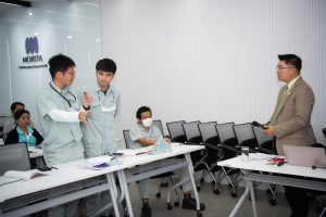 หลักสูตรหัวหน้างาน, หลักสูตรพัฒนาหัวหน้างาน, หลักสูตรหัวหน้างานยุคใหม่, การบริหาร, management, หัวหน้างาน, supervisor, การบังคับบัญชาสำหรับหัวหน้างาน, supervisory, บทบาทหัวหน้างาน, บทบาทและหน้าที่หัวหน้างาน, supervisory skill, การแก้ปัญหาและตัดสินใจ, problem solving, problem solving and decision making, การบริหารความขัดแย้ง, conflict, conflict management, การเป็นผู้นำ, leadership, ผู้นำ, leader, โค้ช, coach, การสอนงาน, coaching, การสั่งการ, การสั่งงาน, directing, การมอบหมายงาน, delegation, การควบคุมงาน, controlling, การจูงใจ, การจูงใจผู้ใต้บังคับบัญชา, การจูงใจลูกน้อง, motivation, การประเมินผลการปฏิบัติงาน, performance appraisal, การบริหารทรัพยากรบุคคล, human resource management, งานด้านบุคคล, hr, human resource, การบริหารทรัพยากรมนุษย์, การพัฒนาบุคลากร, แผนการฝึกอบรมประจำปี, training, training road map, การรักษาบุคลากร, engagement, การรักษาคนเก่ง, talent retention, การคิดอย่างเป็นระบบ, systematic thinking, การคิดสร้างสรรค์, creative thinking, การทำงานเป็นทีม, team, teamwork, การสื่อสาร, communication, การประสานงาน, cooperation, การเจรจาต่อรอง, negotiation, การนำเสนอ, present, presentation, presentation skill, presentation technique, การวางแผน, plan, planning, การจัดลำดับความสำคัญของงาน, priority setting, การให้คำปรึกษา, counseling, การเป็นพี่เลี้ยง, พี่เลี้ยง, mentor, mentoring, การสัมภาษณ์พนักงาน, interview, interviewing, ความฉลาดทางอารมณ์, E.Q., e.q., 5ส, การเพิ่มผลผลิต, productivity, การลดต้นทุน, cost, cost reduction, การขาย, sales, การตลาด, marketing, การให้บริการ, service, service mind, การบริหารลูกค้าสัมพันธ์, crm, customer relationship management, การบริหารเชิงกลยุทธ์, strategic management, การวางแผนกลยุทธ์, strategic planning, การกำหนดตัวชี้วัดในการทำงาน, KPI, การบริหารเวลา, time management, โหงวเฮ้ง, kaizen, บริษัท ไอเดียล อินโนเวชั่น จำกัด, ไอเดียลอินโนเวชั่น, วิชิต สุรพนานนท์ชัย, ดร.วิชิต สุรพนานนท์ชัย, บริษัทที่ปรึกษา, บริษัทวางระบบด้านงานบุคคล, ที่ปรึกษา, งานที่ปรึกษา, ที่ปรึกษา hr ที่ปรึกษาด้าน HR, ที่ปรึกษาองค์กร, บริษัทรับวางระบบ, วางระบบด้านงานบุคคล, วางระบบด้านการบริหาร, วางระบบด้าน HR, งานด้าน HR, ผู้เชี่ยวชาญด้าน HR, วางระบบด้านการขาย, วางระบบด้านการตลาด, วางระบบด้านบัญชี, วางระบบด้านการเงิน