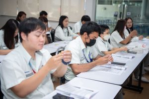 หลักสูตรหัวหน้างาน, หลักสูตรพัฒนาหัวหน้างาน, หลักสูตรหัวหน้างานยุคใหม่, การบริหาร, management, หัวหน้างาน, supervisor, การบังคับบัญชาสำหรับหัวหน้างาน, supervisory, บทบาทหัวหน้างาน, บทบาทและหน้าที่หัวหน้างาน, supervisory skill, การแก้ปัญหาและตัดสินใจ, problem solving, problem solving and decision making, การบริหารความขัดแย้ง, conflict, conflict management, การเป็นผู้นำ, leadership, ผู้นำ, leader, โค้ช, coach, การสอนงาน, coaching, การสั่งการ, การสั่งงาน, directing, การมอบหมายงาน, delegation, การควบคุมงาน, controlling, การจูงใจ, การจูงใจผู้ใต้บังคับบัญชา, การจูงใจลูกน้อง, motivation, การประเมินผลการปฏิบัติงาน, performance appraisal, การบริหารทรัพยากรบุคคล, human resource management, งานด้านบุคคล, hr, human resource, การบริหารทรัพยากรมนุษย์, การพัฒนาบุคลากร, แผนการฝึกอบรมประจำปี, training, training road map, การรักษาบุคลากร, engagement, การรักษาคนเก่ง, talent retention, การคิดอย่างเป็นระบบ, systematic thinking, การคิดสร้างสรรค์, creative thinking, การทำงานเป็นทีม, team, teamwork, การสื่อสาร, communication, การประสานงาน, cooperation, การเจรจาต่อรอง, negotiation, การนำเสนอ, present, presentation, presentation skill, presentation technique, การวางแผน, plan, planning, การจัดลำดับความสำคัญของงาน, priority setting, การให้คำปรึกษา, counseling, การเป็นพี่เลี้ยง, พี่เลี้ยง, mentor, mentoring, การสัมภาษณ์พนักงาน, interview, interviewing, ความฉลาดทางอารมณ์, E.Q., e.q., 5ส, การเพิ่มผลผลิต, productivity, การลดต้นทุน, cost, cost reduction, การขาย, sales, การตลาด, marketing, การให้บริการ, service, service mind, การบริหารลูกค้าสัมพันธ์, crm, customer relationship management, การบริหารเชิงกลยุทธ์, strategic management, การวางแผนกลยุทธ์, strategic planning, การกำหนดตัวชี้วัดในการทำงาน, KPI, การบริหารเวลา, time management, โหงวเฮ้ง, kaizen, บริษัท ไอเดียล อินโนเวชั่น จำกัด, ไอเดียลอินโนเวชั่น, วิชิต สุรพนานนท์ชัย, ดร.วิชิต สุรพนานนท์ชัย, บริษัทที่ปรึกษา, บริษัทวางระบบด้านงานบุคคล, ที่ปรึกษา, งานที่ปรึกษา, ที่ปรึกษา hr ที่ปรึกษาด้าน HR, ที่ปรึกษาองค์กร, บริษัทรับวางระบบ, วางระบบด้านงานบุคคล, วางระบบด้านการบริหาร, วางระบบด้าน HR, งานด้าน HR, ผู้เชี่ยวชาญด้าน HR, วางระบบด้านการขาย, วางระบบด้านการตลาด, วางระบบด้านบัญชี, วางระบบด้านการเงิน