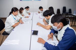 หลักสูตรหัวหน้างาน, หลักสูตรพัฒนาหัวหน้างาน, หลักสูตรหัวหน้างานยุคใหม่, การบริหาร, management, หัวหน้างาน, supervisor, การบังคับบัญชาสำหรับหัวหน้างาน, supervisory, บทบาทหัวหน้างาน, บทบาทและหน้าที่หัวหน้างาน, supervisory skill, การแก้ปัญหาและตัดสินใจ, problem solving, problem solving and decision making, การบริหารความขัดแย้ง, conflict, conflict management, การเป็นผู้นำ, leadership, ผู้นำ, leader, โค้ช, coach, การสอนงาน, coaching, การสั่งการ, การสั่งงาน, directing, การมอบหมายงาน, delegation, การควบคุมงาน, controlling, การจูงใจ, การจูงใจผู้ใต้บังคับบัญชา, การจูงใจลูกน้อง, motivation, การประเมินผลการปฏิบัติงาน, performance appraisal, การบริหารทรัพยากรบุคคล, human resource management, งานด้านบุคคล, hr, human resource, การบริหารทรัพยากรมนุษย์, การพัฒนาบุคลากร, แผนการฝึกอบรมประจำปี, training, training road map, การรักษาบุคลากร, engagement, การรักษาคนเก่ง, talent retention, การคิดอย่างเป็นระบบ, systematic thinking, การคิดสร้างสรรค์, creative thinking, การทำงานเป็นทีม, team, teamwork, การสื่อสาร, communication, การประสานงาน, cooperation, การเจรจาต่อรอง, negotiation, การนำเสนอ, present, presentation, presentation skill, presentation technique, การวางแผน, plan, planning, การจัดลำดับความสำคัญของงาน, priority setting, การให้คำปรึกษา, counseling, การเป็นพี่เลี้ยง, พี่เลี้ยง, mentor, mentoring, การสัมภาษณ์พนักงาน, interview, interviewing, ความฉลาดทางอารมณ์, E.Q., e.q., 5ส, การเพิ่มผลผลิต, productivity, การลดต้นทุน, cost, cost reduction, การขาย, sales, การตลาด, marketing, การให้บริการ, service, service mind, การบริหารลูกค้าสัมพันธ์, crm, customer relationship management, การบริหารเชิงกลยุทธ์, strategic management, การวางแผนกลยุทธ์, strategic planning, การกำหนดตัวชี้วัดในการทำงาน, KPI, การบริหารเวลา, time management, โหงวเฮ้ง, kaizen, บริษัท ไอเดียล อินโนเวชั่น จำกัด, ไอเดียลอินโนเวชั่น, วิชิต สุรพนานนท์ชัย, ดร.วิชิต สุรพนานนท์ชัย, บริษัทที่ปรึกษา, บริษัทวางระบบด้านงานบุคคล, ที่ปรึกษา, งานที่ปรึกษา, ที่ปรึกษา hr ที่ปรึกษาด้าน HR, ที่ปรึกษาองค์กร, บริษัทรับวางระบบ, วางระบบด้านงานบุคคล, วางระบบด้านการบริหาร, วางระบบด้าน HR, งานด้าน HR, ผู้เชี่ยวชาญด้าน HR, วางระบบด้านการขาย, วางระบบด้านการตลาด, วางระบบด้านบัญชี, วางระบบด้านการเงิน