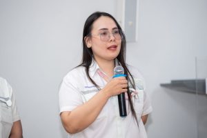 หลักสูตรหัวหน้างาน, หลักสูตรพัฒนาหัวหน้างาน, หลักสูตรหัวหน้างานยุคใหม่, การบริหาร, management, หัวหน้างาน, supervisor, การบังคับบัญชาสำหรับหัวหน้างาน, supervisory, บทบาทหัวหน้างาน, บทบาทและหน้าที่หัวหน้างาน, supervisory skill, การแก้ปัญหาและตัดสินใจ, problem solving, problem solving and decision making, การบริหารความขัดแย้ง, conflict, conflict management, การเป็นผู้นำ, leadership, ผู้นำ, leader, โค้ช, coach, การสอนงาน, coaching, การสั่งการ, การสั่งงาน, directing, การมอบหมายงาน, delegation, การควบคุมงาน, controlling, การจูงใจ, การจูงใจผู้ใต้บังคับบัญชา, การจูงใจลูกน้อง, motivation, การประเมินผลการปฏิบัติงาน, performance appraisal, การบริหารทรัพยากรบุคคล, human resource management, งานด้านบุคคล, hr, human resource, การบริหารทรัพยากรมนุษย์, การพัฒนาบุคลากร, แผนการฝึกอบรมประจำปี, training, training road map, การรักษาบุคลากร, engagement, การรักษาคนเก่ง, talent retention, การคิดอย่างเป็นระบบ, systematic thinking, การคิดสร้างสรรค์, creative thinking, การทำงานเป็นทีม, team, teamwork, การสื่อสาร, communication, การประสานงาน, cooperation, การเจรจาต่อรอง, negotiation, การนำเสนอ, present, presentation, presentation skill, presentation technique, การวางแผน, plan, planning, การจัดลำดับความสำคัญของงาน, priority setting, การให้คำปรึกษา, counseling, การเป็นพี่เลี้ยง, พี่เลี้ยง, mentor, mentoring, การสัมภาษณ์พนักงาน, interview, interviewing, ความฉลาดทางอารมณ์, E.Q., e.q., 5ส, การเพิ่มผลผลิต, productivity, การลดต้นทุน, cost, cost reduction, การขาย, sales, การตลาด, marketing, การให้บริการ, service, service mind, การบริหารลูกค้าสัมพันธ์, crm, customer relationship management, การบริหารเชิงกลยุทธ์, strategic management, การวางแผนกลยุทธ์, strategic planning, การกำหนดตัวชี้วัดในการทำงาน, KPI, การบริหารเวลา, time management, โหงวเฮ้ง, kaizen, บริษัท ไอเดียล อินโนเวชั่น จำกัด, ไอเดียลอินโนเวชั่น, วิชิต สุรพนานนท์ชัย, ดร.วิชิต สุรพนานนท์ชัย, บริษัทที่ปรึกษา, บริษัทวางระบบด้านงานบุคคล, ที่ปรึกษา, งานที่ปรึกษา, ที่ปรึกษา hr ที่ปรึกษาด้าน HR, ที่ปรึกษาองค์กร, บริษัทรับวางระบบ, วางระบบด้านงานบุคคล, วางระบบด้านการบริหาร, วางระบบด้าน HR, งานด้าน HR, ผู้เชี่ยวชาญด้าน HR, วางระบบด้านการขาย, วางระบบด้านการตลาด, วางระบบด้านบัญชี, วางระบบด้านการเงิน
