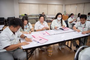 หลักสูตรหัวหน้างาน, หลักสูตรพัฒนาหัวหน้างาน, หลักสูตรหัวหน้างานยุคใหม่, การบริหาร, management, หัวหน้างาน, supervisor, การบังคับบัญชาสำหรับหัวหน้างาน, supervisory, บทบาทหัวหน้างาน, บทบาทและหน้าที่หัวหน้างาน, supervisory skill, การแก้ปัญหาและตัดสินใจ, problem solving, problem solving and decision making, การบริหารความขัดแย้ง, conflict, conflict management, การเป็นผู้นำ, leadership, ผู้นำ, leader, โค้ช, coach, การสอนงาน, coaching, การสั่งการ, การสั่งงาน, directing, การมอบหมายงาน, delegation, การควบคุมงาน, controlling, การจูงใจ, การจูงใจผู้ใต้บังคับบัญชา, การจูงใจลูกน้อง, motivation, การประเมินผลการปฏิบัติงาน, performance appraisal, การบริหารทรัพยากรบุคคล, human resource management, งานด้านบุคคล, hr, human resource, การบริหารทรัพยากรมนุษย์, การพัฒนาบุคลากร, แผนการฝึกอบรมประจำปี, training, training road map, การรักษาบุคลากร, engagement, การรักษาคนเก่ง, talent retention, การคิดอย่างเป็นระบบ, systematic thinking, การคิดสร้างสรรค์, creative thinking, การทำงานเป็นทีม, team, teamwork, การสื่อสาร, communication, การประสานงาน, cooperation, การเจรจาต่อรอง, negotiation, การนำเสนอ, present, presentation, presentation skill, presentation technique, การวางแผน, plan, planning, การจัดลำดับความสำคัญของงาน, priority setting, การให้คำปรึกษา, counseling, การเป็นพี่เลี้ยง, พี่เลี้ยง, mentor, mentoring, การสัมภาษณ์พนักงาน, interview, interviewing, ความฉลาดทางอารมณ์, E.Q., e.q., 5ส, การเพิ่มผลผลิต, productivity, การลดต้นทุน, cost, cost reduction, การขาย, sales, การตลาด, marketing, การให้บริการ, service, service mind, การบริหารลูกค้าสัมพันธ์, crm, customer relationship management, การบริหารเชิงกลยุทธ์, strategic management, การวางแผนกลยุทธ์, strategic planning, การกำหนดตัวชี้วัดในการทำงาน, KPI, การบริหารเวลา, time management, โหงวเฮ้ง, kaizen, บริษัท ไอเดียล อินโนเวชั่น จำกัด, ไอเดียลอินโนเวชั่น, วิชิต สุรพนานนท์ชัย, ดร.วิชิต สุรพนานนท์ชัย, บริษัทที่ปรึกษา, บริษัทวางระบบด้านงานบุคคล, ที่ปรึกษา, งานที่ปรึกษา, ที่ปรึกษา hr ที่ปรึกษาด้าน HR, ที่ปรึกษาองค์กร, บริษัทรับวางระบบ, วางระบบด้านงานบุคคล, วางระบบด้านการบริหาร, วางระบบด้าน HR, งานด้าน HR, ผู้เชี่ยวชาญด้าน HR, วางระบบด้านการขาย, วางระบบด้านการตลาด, วางระบบด้านบัญชี, วางระบบด้านการเงิน