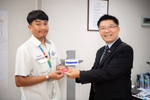 หลักสูตรหัวหน้างาน, หลักสูตรพัฒนาหัวหน้างาน, หลักสูตรหัวหน้างานยุคใหม่, การบริหาร, management, หัวหน้างาน, supervisor, การบังคับบัญชาสำหรับหัวหน้างาน, supervisory, บทบาทหัวหน้างาน, บทบาทและหน้าที่หัวหน้างาน, supervisory skill, การแก้ปัญหาและตัดสินใจ, problem solving, problem solving and decision making, การบริหารความขัดแย้ง, conflict, conflict management, การเป็นผู้นำ, leadership, ผู้นำ, leader, โค้ช, coach, การสอนงาน, coaching, การสั่งการ, การสั่งงาน, directing, การมอบหมายงาน, delegation, การควบคุมงาน, controlling, การจูงใจ, การจูงใจผู้ใต้บังคับบัญชา, การจูงใจลูกน้อง, motivation, การประเมินผลการปฏิบัติงาน, performance appraisal, การบริหารทรัพยากรบุคคล, human resource management, งานด้านบุคคล, hr, human resource, การบริหารทรัพยากรมนุษย์, การพัฒนาบุคลากร, แผนการฝึกอบรมประจำปี, training, training road map, การรักษาบุคลากร, engagement, การรักษาคนเก่ง, talent retention, การคิดอย่างเป็นระบบ, systematic thinking, การคิดสร้างสรรค์, creative thinking, การทำงานเป็นทีม, team, teamwork, การสื่อสาร, communication, การประสานงาน, cooperation, การเจรจาต่อรอง, negotiation, การนำเสนอ, present, presentation, presentation skill, presentation technique, การวางแผน, plan, planning, การจัดลำดับความสำคัญของงาน, priority setting, การให้คำปรึกษา, counseling, การเป็นพี่เลี้ยง, พี่เลี้ยง, mentor, mentoring, การสัมภาษณ์พนักงาน, interview, interviewing, ความฉลาดทางอารมณ์, E.Q., e.q., 5ส, การเพิ่มผลผลิต, productivity, การลดต้นทุน, cost, cost reduction, การขาย, sales, การตลาด, marketing, การให้บริการ, service, service mind, การบริหารลูกค้าสัมพันธ์, crm, customer relationship management, การบริหารเชิงกลยุทธ์, strategic management, การวางแผนกลยุทธ์, strategic planning, การกำหนดตัวชี้วัดในการทำงาน, KPI, การบริหารเวลา, time management, โหงวเฮ้ง, kaizen, บริษัท ไอเดียล อินโนเวชั่น จำกัด, ไอเดียลอินโนเวชั่น, วิชิต สุรพนานนท์ชัย, ดร.วิชิต สุรพนานนท์ชัย, บริษัทที่ปรึกษา, บริษัทวางระบบด้านงานบุคคล, ที่ปรึกษา, งานที่ปรึกษา, ที่ปรึกษา hr ที่ปรึกษาด้าน HR, ที่ปรึกษาองค์กร, บริษัทรับวางระบบ, วางระบบด้านงานบุคคล, วางระบบด้านการบริหาร, วางระบบด้าน HR, งานด้าน HR, ผู้เชี่ยวชาญด้าน HR, วางระบบด้านการขาย, วางระบบด้านการตลาด, วางระบบด้านบัญชี, วางระบบด้านการเงิน