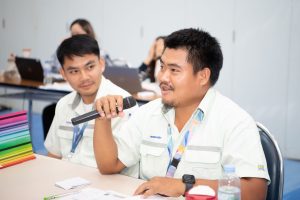 หลักสูตรหัวหน้างาน, หลักสูตรพัฒนาหัวหน้างาน, หลักสูตรหัวหน้างานยุคใหม่, การบริหาร, management, หัวหน้างาน, supervisor, การบังคับบัญชาสำหรับหัวหน้างาน, supervisory, บทบาทหัวหน้างาน, บทบาทและหน้าที่หัวหน้างาน, supervisory skill, การแก้ปัญหาและตัดสินใจ, problem solving, problem solving and decision making, การบริหารความขัดแย้ง, conflict, conflict management, การเป็นผู้นำ, leadership, ผู้นำ, leader, โค้ช, coach, การสอนงาน, coaching, การสั่งการ, การสั่งงาน, directing, การมอบหมายงาน, delegation, การควบคุมงาน, controlling, การจูงใจ, การจูงใจผู้ใต้บังคับบัญชา, การจูงใจลูกน้อง, motivation, การประเมินผลการปฏิบัติงาน, performance appraisal, การบริหารทรัพยากรบุคคล, human resource management, งานด้านบุคคล, hr, human resource, การบริหารทรัพยากรมนุษย์, การพัฒนาบุคลากร, แผนการฝึกอบรมประจำปี, training, training road map, การรักษาบุคลากร, engagement, การรักษาคนเก่ง, talent retention, การคิดอย่างเป็นระบบ, systematic thinking, การคิดสร้างสรรค์, creative thinking, การทำงานเป็นทีม, team, teamwork, การสื่อสาร, communication, การประสานงาน, cooperation, การเจรจาต่อรอง, negotiation, การนำเสนอ, present, presentation, presentation skill, presentation technique, การวางแผน, plan, planning, การจัดลำดับความสำคัญของงาน, priority setting, การให้คำปรึกษา, counseling, การเป็นพี่เลี้ยง, พี่เลี้ยง, mentor, mentoring, การสัมภาษณ์พนักงาน, interview, interviewing, ความฉลาดทางอารมณ์, E.Q., e.q., 5ส, การเพิ่มผลผลิต, productivity, การลดต้นทุน, cost, cost reduction, การขาย, sales, การตลาด, marketing, การให้บริการ, service, service mind, การบริหารลูกค้าสัมพันธ์, crm, customer relationship management, การบริหารเชิงกลยุทธ์, strategic management, การวางแผนกลยุทธ์, strategic planning, การกำหนดตัวชี้วัดในการทำงาน, kpi, การบริหารเวลา, time management, โหงวเฮ้ง, kaizen, บริษัท ไอเดียล อินโนเวชั่น จำกัด, ไอเดียลอินโนเวชั่น, วิชิต สุรพนานนท์ชัย, ดร.วิชิต สุรพนานนท์ชัย, บริษัทวางระบบองค์กร, วางระบบองค์กร, วางระบบบริษัท, รับวางระบบบริษัท, บริษัทวางระบบ, การวางระบบบริษัท, บริษัทที่ปรึกษา, บริษัทวางระบบด้านงานบุคคล, ที่ปรึกษา, งานที่ปรึกษา, ที่ปรึกษาด้าน hr, บริษัทที่ปรึกษาด้าน hr, ที่ปรึกษา hr, ปรึกษา hr, ที่ปรึกษางาน hr, ที่ปรึกษาด้านทรัพยากรบุคคล, บริษัท hr consultant, บริษัทที่ปรึกษาด้าน hrd, ที่ปรึกษา hrd, ปรึกษา hrd, ที่ปรึกษางาน hrd, บริษัทที่ปรึกษาธุรกิจ, บริษัทที่ปรึกษาจำกัด, ที่ปรึกษาองค์กร, บริษัทรับวางระบบ, วางระบบด้านงานบุคคล, วางระบบด้านการบริหาร, วางระบบด้าน hr, งานด้าน hr, ผู้เชี่ยวชาญด้าน hr, ที่ปรึกษาด้านการขาย, วางระบบด้านการขาย, ที่ปรึกษาด้านการตลาด, วางระบบด้านการตลาด, ที่ปรึกษาด้านบัญชี, วางระบบด้านบัญชี, ที่ปรึกษาด้านการเงิน, วางระบบด้านการเงิน, ที่ปรึกษาด้านบริการ, วางระบบด้านบริการ