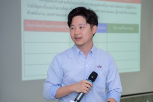 หลักสูตรหัวหน้างาน, หลักสูตรพัฒนาหัวหน้างาน, หลักสูตรหัวหน้างานยุคใหม่, การบริหาร, management, หัวหน้างาน, supervisor, การบังคับบัญชาสำหรับหัวหน้างาน, supervisory, บทบาทหัวหน้างาน, บทบาทและหน้าที่หัวหน้างาน, supervisory skill, การแก้ปัญหาและตัดสินใจ, problem solving, problem solving and decision making, การบริหารความขัดแย้ง, conflict, conflict management, การเป็นผู้นำ, leadership, ผู้นำ, leader, โค้ช, coach, การสอนงาน, coaching, การสั่งการ, การสั่งงาน, directing, การมอบหมายงาน, delegation, การควบคุมงาน, controlling, การจูงใจ, การจูงใจผู้ใต้บังคับบัญชา, การจูงใจลูกน้อง, motivation, การประเมินผลการปฏิบัติงาน, performance appraisal, การบริหารทรัพยากรบุคคล, human resource management, งานด้านบุคคล, hr, human resource, การบริหารทรัพยากรมนุษย์, การพัฒนาบุคลากร, แผนการฝึกอบรมประจำปี, training, training road map, การรักษาบุคลากร, engagement, การรักษาคนเก่ง, talent retention, การคิดอย่างเป็นระบบ, systematic thinking, การคิดสร้างสรรค์, creative thinking, การทำงานเป็นทีม, team, teamwork, การสื่อสาร, communication, การประสานงาน, cooperation, การเจรจาต่อรอง, negotiation, การนำเสนอ, present, presentation, presentation skill, presentation technique, การวางแผน, plan, planning, การจัดลำดับความสำคัญของงาน, priority setting, การให้คำปรึกษา, counseling, การเป็นพี่เลี้ยง, พี่เลี้ยง, mentor, mentoring, การสัมภาษณ์พนักงาน, interview, interviewing, ความฉลาดทางอารมณ์, E.Q., e.q., 5ส, การเพิ่มผลผลิต, productivity, การลดต้นทุน, cost, cost reduction, การขาย, sales, การตลาด, marketing, การให้บริการ, service, service mind, การบริหารลูกค้าสัมพันธ์, crm, customer relationship management, การบริหารเชิงกลยุทธ์, strategic management, การวางแผนกลยุทธ์, strategic planning, การกำหนดตัวชี้วัดในการทำงาน, kpi, การบริหารเวลา, time management, โหงวเฮ้ง, kaizen, บริษัท ไอเดียล อินโนเวชั่น จำกัด, ไอเดียลอินโนเวชั่น, วิชิต สุรพนานนท์ชัย, ดร.วิชิต สุรพนานนท์ชัย, บริษัทวางระบบองค์กร, วางระบบองค์กร, วางระบบบริษัท, รับวางระบบบริษัท, บริษัทวางระบบ, การวางระบบบริษัท, บริษัทที่ปรึกษา, บริษัทวางระบบด้านงานบุคคล, ที่ปรึกษา, งานที่ปรึกษา, ที่ปรึกษาด้าน hr, บริษัทที่ปรึกษาด้าน hr, ที่ปรึกษา hr, ปรึกษา hr, ที่ปรึกษางาน hr, ที่ปรึกษาด้านทรัพยากรบุคคล, บริษัท hr consultant, บริษัทที่ปรึกษาด้าน hrd, ที่ปรึกษา hrd, ปรึกษา hrd, ที่ปรึกษางาน hrd, บริษัทที่ปรึกษาธุรกิจ, บริษัทที่ปรึกษาจำกัด, ที่ปรึกษาองค์กร, บริษัทรับวางระบบ, วางระบบด้านงานบุคคล, วางระบบด้านการบริหาร, วางระบบด้าน hr, งานด้าน hr, ผู้เชี่ยวชาญด้าน hr, ที่ปรึกษาด้านการขาย, วางระบบด้านการขาย, ที่ปรึกษาด้านการตลาด, วางระบบด้านการตลาด, ที่ปรึกษาด้านบัญชี, วางระบบด้านบัญชี, ที่ปรึกษาด้านการเงิน, วางระบบด้านการเงิน, ที่ปรึกษาด้านบริการ, วางระบบด้านบริการ