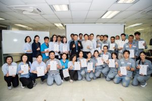 หลักสูตรหัวหน้างาน, หลักสูตรพัฒนาหัวหน้างาน, หลักสูตรหัวหน้างานยุคใหม่, การบริหาร, management, หัวหน้างาน, supervisor, การบังคับบัญชาสำหรับหัวหน้างาน, supervisory, บทบาทหัวหน้างาน, บทบาทและหน้าที่หัวหน้างาน, supervisory skill, การแก้ปัญหาและตัดสินใจ, problem solving, problem solving and decision making, การบริหารความขัดแย้ง, conflict, conflict management, การเป็นผู้นำ, leadership, ผู้นำ, leader, โค้ช, coach, การสอนงาน, coaching, การสั่งการ, การสั่งงาน, directing, การมอบหมายงาน, delegation, การควบคุมงาน, controlling, การจูงใจ, การจูงใจผู้ใต้บังคับบัญชา, การจูงใจลูกน้อง, motivation, การประเมินผลการปฏิบัติงาน, performance appraisal, การบริหารทรัพยากรบุคคล, human resource management, งานด้านบุคคล, hr, human resource, การบริหารทรัพยากรมนุษย์, การพัฒนาบุคลากร, แผนการฝึกอบรมประจำปี, training, training road map, การรักษาบุคลากร, engagement, การรักษาคนเก่ง, talent retention, การคิดอย่างเป็นระบบ, systematic thinking, การคิดสร้างสรรค์, creative thinking, การทำงานเป็นทีม, team, teamwork, การสื่อสาร, communication, การประสานงาน, cooperation, การเจรจาต่อรอง, negotiation, การนำเสนอ, present, presentation, presentation skill, presentation technique, การวางแผน, plan, planning, การจัดลำดับความสำคัญของงาน, priority setting, การให้คำปรึกษา, counseling, การเป็นพี่เลี้ยง, พี่เลี้ยง, mentor, mentoring, การสัมภาษณ์พนักงาน, interview, interviewing, ความฉลาดทางอารมณ์, E.Q., e.q., 5ส, การเพิ่มผลผลิต, productivity, การลดต้นทุน, cost, cost reduction, การขาย, sales, การตลาด, marketing, การให้บริการ, service, service mind, การบริหารลูกค้าสัมพันธ์, crm, customer relationship management, การบริหารเชิงกลยุทธ์, strategic management, การวางแผนกลยุทธ์, strategic planning, การกำหนดตัวชี้วัดในการทำงาน, kpi, การบริหารเวลา, time management, โหงวเฮ้ง, kaizen, บริษัท ไอเดียล อินโนเวชั่น จำกัด, ไอเดียลอินโนเวชั่น, วิชิต สุรพนานนท์ชัย, ดร.วิชิต สุรพนานนท์ชัย, บริษัทวางระบบองค์กร, วางระบบองค์กร, วางระบบบริษัท, รับวางระบบบริษัท, บริษัทวางระบบ, การวางระบบบริษัท, บริษัทที่ปรึกษา, บริษัทวางระบบด้านงานบุคคล, ที่ปรึกษา, งานที่ปรึกษา, ที่ปรึกษาด้าน hr, บริษัทที่ปรึกษาด้าน hr, ที่ปรึกษา hr, ปรึกษา hr, ที่ปรึกษางาน hr, ที่ปรึกษาด้านทรัพยากรบุคคล, บริษัท hr consultant, บริษัทที่ปรึกษาด้าน hrd, ที่ปรึกษา hrd, ปรึกษา hrd, ที่ปรึกษางาน hrd, บริษัทที่ปรึกษาธุรกิจ, บริษัทที่ปรึกษาจำกัด, ที่ปรึกษาองค์กร, บริษัทรับวางระบบ, วางระบบด้านงานบุคคล, วางระบบด้านการบริหาร, วางระบบด้าน hr, งานด้าน hr, ผู้เชี่ยวชาญด้าน hr, ที่ปรึกษาด้านการขาย, วางระบบด้านการขาย, ที่ปรึกษาด้านการตลาด, วางระบบด้านการตลาด, ที่ปรึกษาด้านบัญชี, วางระบบด้านบัญชี, ที่ปรึกษาด้านการเงิน, วางระบบด้านการเงิน, ที่ปรึกษาด้านบริการ, วางระบบด้านบริการ