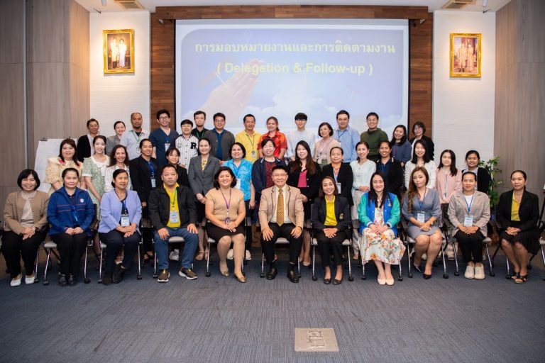หลักสูตรหัวหน้างาน, หลักสูตรพัฒนาหัวหน้างาน, หลักสูตรหัวหน้างานยุคใหม่, การบริหาร, management, หัวหน้างาน, supervisor, การบังคับบัญชาสำหรับหัวหน้างาน, supervisory, บทบาทหัวหน้างาน, บทบาทและหน้าที่หัวหน้างาน, supervisory skill, การแก้ปัญหาและตัดสินใจ, problem solving, problem solving and decision making, การบริหารความขัดแย้ง, conflict, conflict management, การเป็นผู้นำ, leadership, ผู้นำ, leader, โค้ช, coach, การสอนงาน, coaching, การสั่งการ, การสั่งงาน, directing, การมอบหมายงาน, delegation, การควบคุมงาน, controlling, การจูงใจ, การจูงใจผู้ใต้บังคับบัญชา, การจูงใจลูกน้อง, motivation, การประเมินผลการปฏิบัติงาน, performance appraisal, การบริหารทรัพยากรบุคคล, human resource management, งานด้านบุคคล, hr, human resource, การบริหารทรัพยากรมนุษย์, การพัฒนาบุคลากร, แผนการฝึกอบรมประจำปี, training, training road map, การรักษาบุคลากร, engagement, การรักษาคนเก่ง, talent retention, การคิดอย่างเป็นระบบ, systematic thinking, การคิดสร้างสรรค์, creative thinking, การทำงานเป็นทีม, team, teamwork, การสื่อสาร, communication, การประสานงาน, cooperation, การเจรจาต่อรอง, negotiation, การนำเสนอ, present, presentation, presentation skill, presentation technique, การวางแผน, plan, planning, การจัดลำดับความสำคัญของงาน, priority setting, การให้คำปรึกษา, counseling, การเป็นพี่เลี้ยง, พี่เลี้ยง, mentor, mentoring, การสัมภาษณ์พนักงาน, interview, interviewing, ความฉลาดทางอารมณ์, E.Q., e.q., 5ส, การเพิ่มผลผลิต, productivity, การลดต้นทุน, cost, cost reduction, การขาย, sales, การตลาด, marketing, การให้บริการ, service, service mind, การบริหารลูกค้าสัมพันธ์, crm, customer relationship management, การบริหารเชิงกลยุทธ์, strategic management, การวางแผนกลยุทธ์, strategic planning, การกำหนดตัวชี้วัดในการทำงาน, kpi, การบริหารเวลา, time management, โหงวเฮ้ง, kaizen, บริษัท ไอเดียล อินโนเวชั่น จำกัด, ไอเดียลอินโนเวชั่น, วิชิต สุรพนานนท์ชัย, ดร.วิชิต สุรพนานนท์ชัย, บริษัทวางระบบองค์กร, วางระบบองค์กร, วางระบบบริษัท, รับวางระบบบริษัท, บริษัทวางระบบ, การวางระบบบริษัท, บริษัทที่ปรึกษา, บริษัทวางระบบด้านงานบุคคล, ที่ปรึกษา, งานที่ปรึกษา, ที่ปรึกษาด้าน hr, บริษัทที่ปรึกษาด้าน hr, ที่ปรึกษา hr, ปรึกษา hr, ที่ปรึกษางาน hr, ที่ปรึกษาด้านทรัพยากรบุคคล, บริษัท hr consultant, บริษัทที่ปรึกษาด้าน hrd, ที่ปรึกษา hrd, ปรึกษา hrd, ที่ปรึกษางาน hrd, บริษัทที่ปรึกษาธุรกิจ, บริษัทที่ปรึกษาจำกัด, ที่ปรึกษาองค์กร, บริษัทรับวางระบบ, วางระบบด้านงานบุคคล, วางระบบด้านการบริหาร, วางระบบด้าน hr, งานด้าน hr, ผู้เชี่ยวชาญด้าน hr, ที่ปรึกษาด้านการขาย, วางระบบด้านการขาย, ที่ปรึกษาด้านการตลาด, วางระบบด้านการตลาด, ที่ปรึกษาด้านบัญชี, วางระบบด้านบัญชี, ที่ปรึกษาด้านการเงิน, วางระบบด้านการเงิน, ที่ปรึกษาด้านบริการ, วางระบบด้านบริการ