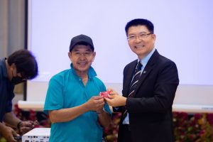 หลักสูตรหัวหน้างาน, หลักสูตรพัฒนาหัวหน้างาน, หลักสูตรหัวหน้างานยุคใหม่, การบริหาร, management, หัวหน้างาน, supervisor, การบังคับบัญชาสำหรับหัวหน้างาน, supervisory, บทบาทหัวหน้างาน, บทบาทและหน้าที่หัวหน้างาน, supervisory skill, การแก้ปัญหาและตัดสินใจ, problem solving, problem solving and decision making, การบริหารความขัดแย้ง, conflict, conflict management, การเป็นผู้นำ, leadership, ผู้นำ, leader, โค้ช, coach, การสอนงาน, coaching, การสั่งการ, การสั่งงาน, directing, การมอบหมายงาน, delegation, การควบคุมงาน, controlling, การจูงใจ, การจูงใจผู้ใต้บังคับบัญชา, การจูงใจลูกน้อง, motivation, การประเมินผลการปฏิบัติงาน, performance appraisal, การบริหารทรัพยากรบุคคล, human resource management, งานด้านบุคคล, hr, human resource, การบริหารทรัพยากรมนุษย์, การพัฒนาบุคลากร, แผนการฝึกอบรมประจำปี, training, training road map, การรักษาบุคลากร, engagement, การรักษาคนเก่ง, talent retention, การคิดอย่างเป็นระบบ, systematic thinking, การคิดสร้างสรรค์, creative thinking, การทำงานเป็นทีม, team, teamwork, การสื่อสาร, communication, การประสานงาน, cooperation, การเจรจาต่อรอง, negotiation, การนำเสนอ, present, presentation, presentation skill, presentation technique, การวางแผน, plan, planning, การจัดลำดับความสำคัญของงาน, priority setting, การให้คำปรึกษา, counseling, การเป็นพี่เลี้ยง, พี่เลี้ยง, mentor, mentoring, การสัมภาษณ์พนักงาน, interview, interviewing, ความฉลาดทางอารมณ์, E.Q., e.q., 5ส, การเพิ่มผลผลิต, productivity, การลดต้นทุน, cost, cost reduction, การขาย, sales, การตลาด, marketing, การให้บริการ, service, service mind, การบริหารลูกค้าสัมพันธ์, crm, customer relationship management, การบริหารเชิงกลยุทธ์, strategic management, การวางแผนกลยุทธ์, strategic planning, การกำหนดตัวชี้วัดในการทำงาน, kpi, การบริหารเวลา, time management, โหงวเฮ้ง, kaizen, บริษัท ไอเดียล อินโนเวชั่น จำกัด, ไอเดียลอินโนเวชั่น, วิชิต สุรพนานนท์ชัย, ดร.วิชิต สุรพนานนท์ชัย, บริษัทวางระบบองค์กร, วางระบบองค์กร, วางระบบบริษัท, รับวางระบบบริษัท, บริษัทวางระบบ, การวางระบบบริษัท, บริษัทที่ปรึกษา, บริษัทวางระบบด้านงานบุคคล, ที่ปรึกษา, งานที่ปรึกษา, ที่ปรึกษาด้าน hr, บริษัทที่ปรึกษาด้าน hr, ที่ปรึกษา hr, ปรึกษา hr, ที่ปรึกษางาน hr, ที่ปรึกษาด้านทรัพยากรบุคคล, บริษัท hr consultant, บริษัทที่ปรึกษาด้าน hrd, ที่ปรึกษา hrd, ปรึกษา hrd, ที่ปรึกษางาน hrd, บริษัทที่ปรึกษาธุรกิจ, บริษัทที่ปรึกษาจำกัด, ที่ปรึกษาองค์กร, บริษัทรับวางระบบ, วางระบบด้านงานบุคคล, วางระบบด้านการบริหาร, วางระบบด้าน hr, งานด้าน hr, ผู้เชี่ยวชาญด้าน hr, ที่ปรึกษาด้านการขาย, วางระบบด้านการขาย, ที่ปรึกษาด้านการตลาด, วางระบบด้านการตลาด, ที่ปรึกษาด้านบัญชี, วางระบบด้านบัญชี, ที่ปรึกษาด้านการเงิน, วางระบบด้านการเงิน, ที่ปรึกษาด้านบริการ, วางระบบด้านบริการ