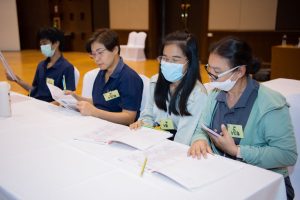 หลักสูตรหัวหน้างาน, หลักสูตรพัฒนาหัวหน้างาน, หลักสูตรหัวหน้างานยุคใหม่, การบริหาร, management, หัวหน้างาน, supervisor, การบังคับบัญชาสำหรับหัวหน้างาน, supervisory, บทบาทหัวหน้างาน, บทบาทและหน้าที่หัวหน้างาน, supervisory skill, การแก้ปัญหาและตัดสินใจ, problem solving, problem solving and decision making, การบริหารความขัดแย้ง, conflict, conflict management, การเป็นผู้นำ, leadership, ผู้นำ, leader, โค้ช, coach, การสอนงาน, coaching, การสั่งการ, การสั่งงาน, directing, การมอบหมายงาน, delegation, การควบคุมงาน, controlling, การจูงใจ, การจูงใจผู้ใต้บังคับบัญชา, การจูงใจลูกน้อง, motivation, การประเมินผลการปฏิบัติงาน, performance appraisal, การบริหารทรัพยากรบุคคล, human resource management, งานด้านบุคคล, hr, human resource, การบริหารทรัพยากรมนุษย์, การพัฒนาบุคลากร, แผนการฝึกอบรมประจำปี, training, training road map, การรักษาบุคลากร, engagement, การรักษาคนเก่ง, talent retention, การคิดอย่างเป็นระบบ, systematic thinking, การคิดสร้างสรรค์, creative thinking, การทำงานเป็นทีม, team, teamwork, การสื่อสาร, communication, การประสานงาน, cooperation, การเจรจาต่อรอง, negotiation, การนำเสนอ, present, presentation, presentation skill, presentation technique, การวางแผน, plan, planning, การจัดลำดับความสำคัญของงาน, priority setting, การให้คำปรึกษา, counseling, การเป็นพี่เลี้ยง, พี่เลี้ยง, mentor, mentoring, การสัมภาษณ์พนักงาน, interview, interviewing, ความฉลาดทางอารมณ์, E.Q., e.q., 5ส, การเพิ่มผลผลิต, productivity, การลดต้นทุน, cost, cost reduction, การขาย, sales, การตลาด, marketing, การให้บริการ, service, service mind, การบริหารลูกค้าสัมพันธ์, crm, customer relationship management, การบริหารเชิงกลยุทธ์, strategic management, การวางแผนกลยุทธ์, strategic planning, การกำหนดตัวชี้วัดในการทำงาน, kpi, การบริหารเวลา, time management, โหงวเฮ้ง, kaizen, บริษัท ไอเดียล อินโนเวชั่น จำกัด, ไอเดียลอินโนเวชั่น, วิชิต สุรพนานนท์ชัย, ดร.วิชิต สุรพนานนท์ชัย, บริษัทวางระบบองค์กร, วางระบบองค์กร, วางระบบบริษัท, รับวางระบบบริษัท, บริษัทวางระบบ, การวางระบบบริษัท, บริษัทที่ปรึกษา, บริษัทวางระบบด้านงานบุคคล, ที่ปรึกษา, งานที่ปรึกษา, ที่ปรึกษาด้าน hr, บริษัทที่ปรึกษาด้าน hr, ที่ปรึกษา hr, ปรึกษา hr, ที่ปรึกษางาน hr, ที่ปรึกษาด้านทรัพยากรบุคคล, บริษัท hr consultant, บริษัทที่ปรึกษาด้าน hrd, ที่ปรึกษา hrd, ปรึกษา hrd, ที่ปรึกษางาน hrd, บริษัทที่ปรึกษาธุรกิจ, บริษัทที่ปรึกษาจำกัด, ที่ปรึกษาองค์กร, บริษัทรับวางระบบ, วางระบบด้านงานบุคคล, วางระบบด้านการบริหาร, วางระบบด้าน hr, งานด้าน hr, ผู้เชี่ยวชาญด้าน hr, ที่ปรึกษาด้านการขาย, วางระบบด้านการขาย, ที่ปรึกษาด้านการตลาด, วางระบบด้านการตลาด, ที่ปรึกษาด้านบัญชี, วางระบบด้านบัญชี, ที่ปรึกษาด้านการเงิน, วางระบบด้านการเงิน, ที่ปรึกษาด้านบริการ, วางระบบด้านบริการ