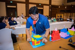 หลักสูตรหัวหน้างาน, หลักสูตรพัฒนาหัวหน้างาน, หลักสูตรหัวหน้างานยุคใหม่, การบริหาร, management, หัวหน้างาน, supervisor, การบังคับบัญชาสำหรับหัวหน้างาน, supervisory, บทบาทหัวหน้างาน, บทบาทและหน้าที่หัวหน้างาน, supervisory skill, การแก้ปัญหาและตัดสินใจ, problem solving, problem solving and decision making, การบริหารความขัดแย้ง, conflict, conflict management, การเป็นผู้นำ, leadership, ผู้นำ, leader, โค้ช, coach, การสอนงาน, coaching, การสั่งการ, การสั่งงาน, directing, การมอบหมายงาน, delegation, การควบคุมงาน, controlling, การจูงใจ, การจูงใจผู้ใต้บังคับบัญชา, การจูงใจลูกน้อง, motivation, การประเมินผลการปฏิบัติงาน, performance appraisal, การบริหารทรัพยากรบุคคล, human resource management, งานด้านบุคคล, hr, human resource, การบริหารทรัพยากรมนุษย์, การพัฒนาบุคลากร, แผนการฝึกอบรมประจำปี, training, training road map, การรักษาบุคลากร, engagement, การรักษาคนเก่ง, talent retention, การคิดอย่างเป็นระบบ, systematic thinking, การคิดสร้างสรรค์, creative thinking, การทำงานเป็นทีม, team, teamwork, การสื่อสาร, communication, การประสานงาน, cooperation, การเจรจาต่อรอง, negotiation, การนำเสนอ, present, presentation, presentation skill, presentation technique, การวางแผน, plan, planning, การจัดลำดับความสำคัญของงาน, priority setting, การให้คำปรึกษา, counseling, การเป็นพี่เลี้ยง, พี่เลี้ยง, mentor, mentoring, การสัมภาษณ์พนักงาน, interview, interviewing, ความฉลาดทางอารมณ์, E.Q., e.q., 5ส, การเพิ่มผลผลิต, productivity, การลดต้นทุน, cost, cost reduction, การขาย, sales, การตลาด, marketing, การให้บริการ, service, service mind, การบริหารลูกค้าสัมพันธ์, crm, customer relationship management, การบริหารเชิงกลยุทธ์, strategic management, การวางแผนกลยุทธ์, strategic planning, การกำหนดตัวชี้วัดในการทำงาน, kpi, การบริหารเวลา, time management, โหงวเฮ้ง, kaizen, บริษัท ไอเดียล อินโนเวชั่น จำกัด, ไอเดียลอินโนเวชั่น, วิชิต สุรพนานนท์ชัย, ดร.วิชิต สุรพนานนท์ชัย, บริษัทวางระบบองค์กร, วางระบบองค์กร, วางระบบบริษัท, รับวางระบบบริษัท, บริษัทวางระบบ, การวางระบบบริษัท, บริษัทที่ปรึกษา, บริษัทวางระบบด้านงานบุคคล, ที่ปรึกษา, งานที่ปรึกษา, ที่ปรึกษาด้าน hr, บริษัทที่ปรึกษาด้าน hr, ที่ปรึกษา hr, ปรึกษา hr, ที่ปรึกษางาน hr, ที่ปรึกษาด้านทรัพยากรบุคคล, บริษัท hr consultant, บริษัทที่ปรึกษาด้าน hrd, ที่ปรึกษา hrd, ปรึกษา hrd, ที่ปรึกษางาน hrd, บริษัทที่ปรึกษาธุรกิจ, บริษัทที่ปรึกษาจำกัด, ที่ปรึกษาองค์กร, บริษัทรับวางระบบ, วางระบบด้านงานบุคคล, วางระบบด้านการบริหาร, วางระบบด้าน hr, งานด้าน hr, ผู้เชี่ยวชาญด้าน hr, ที่ปรึกษาด้านการขาย, วางระบบด้านการขาย, ที่ปรึกษาด้านการตลาด, วางระบบด้านการตลาด, ที่ปรึกษาด้านบัญชี, วางระบบด้านบัญชี, ที่ปรึกษาด้านการเงิน, วางระบบด้านการเงิน, ที่ปรึกษาด้านบริการ, วางระบบด้านบริการ
