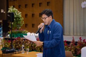 หลักสูตรหัวหน้างาน, หลักสูตรพัฒนาหัวหน้างาน, หลักสูตรหัวหน้างานยุคใหม่, การบริหาร, management, หัวหน้างาน, supervisor, การบังคับบัญชาสำหรับหัวหน้างาน, supervisory, บทบาทหัวหน้างาน, บทบาทและหน้าที่หัวหน้างาน, supervisory skill, การแก้ปัญหาและตัดสินใจ, problem solving, problem solving and decision making, การบริหารความขัดแย้ง, conflict, conflict management, การเป็นผู้นำ, leadership, ผู้นำ, leader, โค้ช, coach, การสอนงาน, coaching, การสั่งการ, การสั่งงาน, directing, การมอบหมายงาน, delegation, การควบคุมงาน, controlling, การจูงใจ, การจูงใจผู้ใต้บังคับบัญชา, การจูงใจลูกน้อง, motivation, การประเมินผลการปฏิบัติงาน, performance appraisal, การบริหารทรัพยากรบุคคล, human resource management, งานด้านบุคคล, hr, human resource, การบริหารทรัพยากรมนุษย์, การพัฒนาบุคลากร, แผนการฝึกอบรมประจำปี, training, training road map, การรักษาบุคลากร, engagement, การรักษาคนเก่ง, talent retention, การคิดอย่างเป็นระบบ, systematic thinking, การคิดสร้างสรรค์, creative thinking, การทำงานเป็นทีม, team, teamwork, การสื่อสาร, communication, การประสานงาน, cooperation, การเจรจาต่อรอง, negotiation, การนำเสนอ, present, presentation, presentation skill, presentation technique, การวางแผน, plan, planning, การจัดลำดับความสำคัญของงาน, priority setting, การให้คำปรึกษา, counseling, การเป็นพี่เลี้ยง, พี่เลี้ยง, mentor, mentoring, การสัมภาษณ์พนักงาน, interview, interviewing, ความฉลาดทางอารมณ์, E.Q., e.q., 5ส, การเพิ่มผลผลิต, productivity, การลดต้นทุน, cost, cost reduction, การขาย, sales, การตลาด, marketing, การให้บริการ, service, service mind, การบริหารลูกค้าสัมพันธ์, crm, customer relationship management, การบริหารเชิงกลยุทธ์, strategic management, การวางแผนกลยุทธ์, strategic planning, การกำหนดตัวชี้วัดในการทำงาน, kpi, การบริหารเวลา, time management, โหงวเฮ้ง, kaizen, บริษัท ไอเดียล อินโนเวชั่น จำกัด, ไอเดียลอินโนเวชั่น, วิชิต สุรพนานนท์ชัย, ดร.วิชิต สุรพนานนท์ชัย, บริษัทวางระบบองค์กร, วางระบบองค์กร, วางระบบบริษัท, รับวางระบบบริษัท, บริษัทวางระบบ, การวางระบบบริษัท, บริษัทที่ปรึกษา, บริษัทวางระบบด้านงานบุคคล, ที่ปรึกษา, งานที่ปรึกษา, ที่ปรึกษาด้าน hr, บริษัทที่ปรึกษาด้าน hr, ที่ปรึกษา hr, ปรึกษา hr, ที่ปรึกษางาน hr, ที่ปรึกษาด้านทรัพยากรบุคคล, บริษัท hr consultant, บริษัทที่ปรึกษาด้าน hrd, ที่ปรึกษา hrd, ปรึกษา hrd, ที่ปรึกษางาน hrd, บริษัทที่ปรึกษาธุรกิจ, บริษัทที่ปรึกษาจำกัด, ที่ปรึกษาองค์กร, บริษัทรับวางระบบ, วางระบบด้านงานบุคคล, วางระบบด้านการบริหาร, วางระบบด้าน hr, งานด้าน hr, ผู้เชี่ยวชาญด้าน hr, ที่ปรึกษาด้านการขาย, วางระบบด้านการขาย, ที่ปรึกษาด้านการตลาด, วางระบบด้านการตลาด, ที่ปรึกษาด้านบัญชี, วางระบบด้านบัญชี, ที่ปรึกษาด้านการเงิน, วางระบบด้านการเงิน, ที่ปรึกษาด้านบริการ, วางระบบด้านบริการ