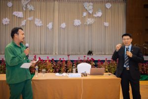 หลักสูตรหัวหน้างาน, หลักสูตรพัฒนาหัวหน้างาน, หลักสูตรหัวหน้างานยุคใหม่, การบริหาร, management, หัวหน้างาน, supervisor, การบังคับบัญชาสำหรับหัวหน้างาน, supervisory, บทบาทหัวหน้างาน, บทบาทและหน้าที่หัวหน้างาน, supervisory skill, การแก้ปัญหาและตัดสินใจ, problem solving, problem solving and decision making, การบริหารความขัดแย้ง, conflict, conflict management, การเป็นผู้นำ, leadership, ผู้นำ, leader, โค้ช, coach, การสอนงาน, coaching, การสั่งการ, การสั่งงาน, directing, การมอบหมายงาน, delegation, การควบคุมงาน, controlling, การจูงใจ, การจูงใจผู้ใต้บังคับบัญชา, การจูงใจลูกน้อง, motivation, การประเมินผลการปฏิบัติงาน, performance appraisal, การบริหารทรัพยากรบุคคล, human resource management, งานด้านบุคคล, hr, human resource, การบริหารทรัพยากรมนุษย์, การพัฒนาบุคลากร, แผนการฝึกอบรมประจำปี, training, training road map, การรักษาบุคลากร, engagement, การรักษาคนเก่ง, talent retention, การคิดอย่างเป็นระบบ, systematic thinking, การคิดสร้างสรรค์, creative thinking, การทำงานเป็นทีม, team, teamwork, การสื่อสาร, communication, การประสานงาน, cooperation, การเจรจาต่อรอง, negotiation, การนำเสนอ, present, presentation, presentation skill, presentation technique, การวางแผน, plan, planning, การจัดลำดับความสำคัญของงาน, priority setting, การให้คำปรึกษา, counseling, การเป็นพี่เลี้ยง, พี่เลี้ยง, mentor, mentoring, การสัมภาษณ์พนักงาน, interview, interviewing, ความฉลาดทางอารมณ์, E.Q., e.q., 5ส, การเพิ่มผลผลิต, productivity, การลดต้นทุน, cost, cost reduction, การขาย, sales, การตลาด, marketing, การให้บริการ, service, service mind, การบริหารลูกค้าสัมพันธ์, crm, customer relationship management, การบริหารเชิงกลยุทธ์, strategic management, การวางแผนกลยุทธ์, strategic planning, การกำหนดตัวชี้วัดในการทำงาน, kpi, การบริหารเวลา, time management, โหงวเฮ้ง, kaizen, บริษัท ไอเดียล อินโนเวชั่น จำกัด, ไอเดียลอินโนเวชั่น, วิชิต สุรพนานนท์ชัย, ดร.วิชิต สุรพนานนท์ชัย, บริษัทวางระบบองค์กร, วางระบบองค์กร, วางระบบบริษัท, รับวางระบบบริษัท, บริษัทวางระบบ, การวางระบบบริษัท, บริษัทที่ปรึกษา, บริษัทวางระบบด้านงานบุคคล, ที่ปรึกษา, งานที่ปรึกษา, ที่ปรึกษาด้าน hr, บริษัทที่ปรึกษาด้าน hr, ที่ปรึกษา hr, ปรึกษา hr, ที่ปรึกษางาน hr, ที่ปรึกษาด้านทรัพยากรบุคคล, บริษัท hr consultant, บริษัทที่ปรึกษาด้าน hrd, ที่ปรึกษา hrd, ปรึกษา hrd, ที่ปรึกษางาน hrd, บริษัทที่ปรึกษาธุรกิจ, บริษัทที่ปรึกษาจำกัด, ที่ปรึกษาองค์กร, บริษัทรับวางระบบ, วางระบบด้านงานบุคคล, วางระบบด้านการบริหาร, วางระบบด้าน hr, งานด้าน hr, ผู้เชี่ยวชาญด้าน hr, ที่ปรึกษาด้านการขาย, วางระบบด้านการขาย, ที่ปรึกษาด้านการตลาด, วางระบบด้านการตลาด, ที่ปรึกษาด้านบัญชี, วางระบบด้านบัญชี, ที่ปรึกษาด้านการเงิน, วางระบบด้านการเงิน, ที่ปรึกษาด้านบริการ, วางระบบด้านบริการ