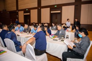 หลักสูตรหัวหน้างาน, หลักสูตรพัฒนาหัวหน้างาน, หลักสูตรหัวหน้างานยุคใหม่, การบริหาร, management, หัวหน้างาน, supervisor, การบังคับบัญชาสำหรับหัวหน้างาน, supervisory, บทบาทหัวหน้างาน, บทบาทและหน้าที่หัวหน้างาน, supervisory skill, การแก้ปัญหาและตัดสินใจ, problem solving, problem solving and decision making, การบริหารความขัดแย้ง, conflict, conflict management, การเป็นผู้นำ, leadership, ผู้นำ, leader, โค้ช, coach, การสอนงาน, coaching, การสั่งการ, การสั่งงาน, directing, การมอบหมายงาน, delegation, การควบคุมงาน, controlling, การจูงใจ, การจูงใจผู้ใต้บังคับบัญชา, การจูงใจลูกน้อง, motivation, การประเมินผลการปฏิบัติงาน, performance appraisal, การบริหารทรัพยากรบุคคล, human resource management, งานด้านบุคคล, hr, human resource, การบริหารทรัพยากรมนุษย์, การพัฒนาบุคลากร, แผนการฝึกอบรมประจำปี, training, training road map, การรักษาบุคลากร, engagement, การรักษาคนเก่ง, talent retention, การคิดอย่างเป็นระบบ, systematic thinking, การคิดสร้างสรรค์, creative thinking, การทำงานเป็นทีม, team, teamwork, การสื่อสาร, communication, การประสานงาน, cooperation, การเจรจาต่อรอง, negotiation, การนำเสนอ, present, presentation, presentation skill, presentation technique, การวางแผน, plan, planning, การจัดลำดับความสำคัญของงาน, priority setting, การให้คำปรึกษา, counseling, การเป็นพี่เลี้ยง, พี่เลี้ยง, mentor, mentoring, การสัมภาษณ์พนักงาน, interview, interviewing, ความฉลาดทางอารมณ์, E.Q., e.q., 5ส, การเพิ่มผลผลิต, productivity, การลดต้นทุน, cost, cost reduction, การขาย, sales, การตลาด, marketing, การให้บริการ, service, service mind, การบริหารลูกค้าสัมพันธ์, crm, customer relationship management, การบริหารเชิงกลยุทธ์, strategic management, การวางแผนกลยุทธ์, strategic planning, การกำหนดตัวชี้วัดในการทำงาน, kpi, การบริหารเวลา, time management, โหงวเฮ้ง, kaizen, บริษัท ไอเดียล อินโนเวชั่น จำกัด, ไอเดียลอินโนเวชั่น, วิชิต สุรพนานนท์ชัย, ดร.วิชิต สุรพนานนท์ชัย, บริษัทวางระบบองค์กร, วางระบบองค์กร, วางระบบบริษัท, รับวางระบบบริษัท, บริษัทวางระบบ, การวางระบบบริษัท, บริษัทที่ปรึกษา, บริษัทวางระบบด้านงานบุคคล, ที่ปรึกษา, งานที่ปรึกษา, ที่ปรึกษาด้าน hr, บริษัทที่ปรึกษาด้าน hr, ที่ปรึกษา hr, ปรึกษา hr, ที่ปรึกษางาน hr, ที่ปรึกษาด้านทรัพยากรบุคคล, บริษัท hr consultant, บริษัทที่ปรึกษาด้าน hrd, ที่ปรึกษา hrd, ปรึกษา hrd, ที่ปรึกษางาน hrd, บริษัทที่ปรึกษาธุรกิจ, บริษัทที่ปรึกษาจำกัด, ที่ปรึกษาองค์กร, บริษัทรับวางระบบ, วางระบบด้านงานบุคคล, วางระบบด้านการบริหาร, วางระบบด้าน hr, งานด้าน hr, ผู้เชี่ยวชาญด้าน hr, ที่ปรึกษาด้านการขาย, วางระบบด้านการขาย, ที่ปรึกษาด้านการตลาด, วางระบบด้านการตลาด, ที่ปรึกษาด้านบัญชี, วางระบบด้านบัญชี, ที่ปรึกษาด้านการเงิน, วางระบบด้านการเงิน, ที่ปรึกษาด้านบริการ, วางระบบด้านบริการ