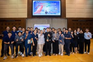 หลักสูตรหัวหน้างาน, หลักสูตรพัฒนาหัวหน้างาน, หลักสูตรหัวหน้างานยุคใหม่, การบริหาร, management, หัวหน้างาน, supervisor, การบังคับบัญชาสำหรับหัวหน้างาน, supervisory, บทบาทหัวหน้างาน, บทบาทและหน้าที่หัวหน้างาน, supervisory skill, การแก้ปัญหาและตัดสินใจ, problem solving, problem solving and decision making, การบริหารความขัดแย้ง, conflict, conflict management, การเป็นผู้นำ, leadership, ผู้นำ, leader, โค้ช, coach, การสอนงาน, coaching, การสั่งการ, การสั่งงาน, directing, การมอบหมายงาน, delegation, การควบคุมงาน, controlling, การจูงใจ, การจูงใจผู้ใต้บังคับบัญชา, การจูงใจลูกน้อง, motivation, การประเมินผลการปฏิบัติงาน, performance appraisal, การบริหารทรัพยากรบุคคล, human resource management, งานด้านบุคคล, hr, human resource, การบริหารทรัพยากรมนุษย์, การพัฒนาบุคลากร, แผนการฝึกอบรมประจำปี, training, training road map, การรักษาบุคลากร, engagement, การรักษาคนเก่ง, talent retention, การคิดอย่างเป็นระบบ, systematic thinking, การคิดสร้างสรรค์, creative thinking, การทำงานเป็นทีม, team, teamwork, การสื่อสาร, communication, การประสานงาน, cooperation, การเจรจาต่อรอง, negotiation, การนำเสนอ, present, presentation, presentation skill, presentation technique, การวางแผน, plan, planning, การจัดลำดับความสำคัญของงาน, priority setting, การให้คำปรึกษา, counseling, การเป็นพี่เลี้ยง, พี่เลี้ยง, mentor, mentoring, การสัมภาษณ์พนักงาน, interview, interviewing, ความฉลาดทางอารมณ์, E.Q., e.q., 5ส, การเพิ่มผลผลิต, productivity, การลดต้นทุน, cost, cost reduction, การขาย, sales, การตลาด, marketing, การให้บริการ, service, service mind, การบริหารลูกค้าสัมพันธ์, crm, customer relationship management, การบริหารเชิงกลยุทธ์, strategic management, การวางแผนกลยุทธ์, strategic planning, การกำหนดตัวชี้วัดในการทำงาน, kpi, การบริหารเวลา, time management, โหงวเฮ้ง, kaizen, บริษัท ไอเดียล อินโนเวชั่น จำกัด, ไอเดียลอินโนเวชั่น, วิชิต สุรพนานนท์ชัย, ดร.วิชิต สุรพนานนท์ชัย, บริษัทวางระบบองค์กร, วางระบบองค์กร, วางระบบบริษัท, รับวางระบบบริษัท, บริษัทวางระบบ, การวางระบบบริษัท, บริษัทที่ปรึกษา, บริษัทวางระบบด้านงานบุคคล, ที่ปรึกษา, งานที่ปรึกษา, ที่ปรึกษาด้าน hr, บริษัทที่ปรึกษาด้าน hr, ที่ปรึกษา hr, ปรึกษา hr, ที่ปรึกษางาน hr, ที่ปรึกษาด้านทรัพยากรบุคคล, บริษัท hr consultant, บริษัทที่ปรึกษาด้าน hrd, ที่ปรึกษา hrd, ปรึกษา hrd, ที่ปรึกษางาน hrd, บริษัทที่ปรึกษาธุรกิจ, บริษัทที่ปรึกษาจำกัด, ที่ปรึกษาองค์กร, บริษัทรับวางระบบ, วางระบบด้านงานบุคคล, วางระบบด้านการบริหาร, วางระบบด้าน hr, งานด้าน hr, ผู้เชี่ยวชาญด้าน hr, ที่ปรึกษาด้านการขาย, วางระบบด้านการขาย, ที่ปรึกษาด้านการตลาด, วางระบบด้านการตลาด, ที่ปรึกษาด้านบัญชี, วางระบบด้านบัญชี, ที่ปรึกษาด้านการเงิน, วางระบบด้านการเงิน, ที่ปรึกษาด้านบริการ, วางระบบด้านบริการ