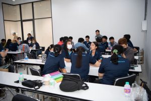 หลักสูตรหัวหน้างาน, หลักสูตรพัฒนาหัวหน้างาน, หลักสูตรหัวหน้างานยุคใหม่, การบริหาร, management, หัวหน้างาน, supervisor, การบังคับบัญชาสำหรับหัวหน้างาน, supervisory, บทบาทหัวหน้างาน, บทบาทและหน้าที่หัวหน้างาน, supervisory skill, การแก้ปัญหาและตัดสินใจ, problem solving, problem solving and decision making, การบริหารความขัดแย้ง, conflict, conflict management, การเป็นผู้นำ, leadership, ผู้นำ, leader, โค้ช, coach, การสอนงาน, coaching, การสั่งการ, การสั่งงาน, directing, การมอบหมายงาน, delegation, การควบคุมงาน, controlling, การจูงใจ, การจูงใจผู้ใต้บังคับบัญชา, การจูงใจลูกน้อง, motivation, การประเมินผลการปฏิบัติงาน, performance appraisal, การบริหารทรัพยากรบุคคล, human resource management, งานด้านบุคคล, hr, human resource, การบริหารทรัพยากรมนุษย์, การพัฒนาบุคลากร, แผนการฝึกอบรมประจำปี, training, training road map, การรักษาบุคลากร, engagement, การรักษาคนเก่ง, talent retention, การคิดอย่างเป็นระบบ, systematic thinking, การคิดสร้างสรรค์, creative thinking, การทำงานเป็นทีม, team, teamwork, การสื่อสาร, communication, การประสานงาน, cooperation, การเจรจาต่อรอง, negotiation, การนำเสนอ, present, presentation, presentation skill, presentation technique, การวางแผน, plan, planning, การจัดลำดับความสำคัญของงาน, priority setting, การให้คำปรึกษา, counseling, การเป็นพี่เลี้ยง, พี่เลี้ยง, mentor, mentoring, การสัมภาษณ์พนักงาน, interview, interviewing, ความฉลาดทางอารมณ์, E.Q., e.q., 5ส, การเพิ่มผลผลิต, productivity, การลดต้นทุน, cost, cost reduction, การขาย, sales, การตลาด, marketing, การให้บริการ, service, service mind, การบริหารลูกค้าสัมพันธ์, crm, customer relationship management, การบริหารเชิงกลยุทธ์, strategic management, การวางแผนกลยุทธ์, strategic planning, การกำหนดตัวชี้วัดในการทำงาน, kpi, การบริหารเวลา, time management, โหงวเฮ้ง, kaizen, บริษัท ไอเดียล อินโนเวชั่น จำกัด, ไอเดียลอินโนเวชั่น, วิชิต สุรพนานนท์ชัย, ดร.วิชิต สุรพนานนท์ชัย, บริษัทวางระบบองค์กร, วางระบบองค์กร, วางระบบบริษัท, รับวางระบบบริษัท, บริษัทวางระบบ, การวางระบบบริษัท, บริษัทที่ปรึกษา, บริษัทวางระบบด้านงานบุคคล, ที่ปรึกษา, งานที่ปรึกษา, ที่ปรึกษาด้าน hr, บริษัทที่ปรึกษาด้าน hr, ที่ปรึกษา hr, ปรึกษา hr, ที่ปรึกษางาน hr, ที่ปรึกษาด้านทรัพยากรบุคคล, บริษัท hr consultant, บริษัทที่ปรึกษาด้าน hrd, ที่ปรึกษา hrd, ปรึกษา hrd, ที่ปรึกษางาน hrd, บริษัทที่ปรึกษาธุรกิจ, บริษัทที่ปรึกษาจำกัด, ที่ปรึกษาองค์กร, บริษัทรับวางระบบ, วางระบบด้านงานบุคคล, วางระบบด้านการบริหาร, วางระบบด้าน hr, งานด้าน hr, ผู้เชี่ยวชาญด้าน hr, ที่ปรึกษาด้านการขาย, วางระบบด้านการขาย, ที่ปรึกษาด้านการตลาด, วางระบบด้านการตลาด, ที่ปรึกษาด้านบัญชี, วางระบบด้านบัญชี, ที่ปรึกษาด้านการเงิน, วางระบบด้านการเงิน, ที่ปรึกษาด้านบริการ, วางระบบด้านบริการ