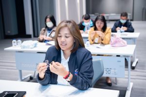 หลักสูตรหัวหน้างาน, หลักสูตรพัฒนาหัวหน้างาน, หลักสูตรหัวหน้างานยุคใหม่, การบริหาร, management, หัวหน้างาน, supervisor, การบังคับบัญชาสำหรับหัวหน้างาน, supervisory, บทบาทหัวหน้างาน, บทบาทและหน้าที่หัวหน้างาน, supervisory skill, การแก้ปัญหาและตัดสินใจ, problem solving, problem solving and decision making, การบริหารความขัดแย้ง, conflict, conflict management, การเป็นผู้นำ, leadership, ผู้นำ, leader, โค้ช, coach, การสอนงาน, coaching, การสั่งการ, การสั่งงาน, directing, การมอบหมายงาน, delegation, การควบคุมงาน, controlling, การจูงใจ, การจูงใจผู้ใต้บังคับบัญชา, การจูงใจลูกน้อง, motivation, การประเมินผลการปฏิบัติงาน, performance appraisal, การบริหารทรัพยากรบุคคล, human resource management, งานด้านบุคคล, hr, human resource, การบริหารทรัพยากรมนุษย์, การพัฒนาบุคลากร, แผนการฝึกอบรมประจำปี, training, training road map, การรักษาบุคลากร, engagement, การรักษาคนเก่ง, talent retention, การคิดอย่างเป็นระบบ, systematic thinking, การคิดสร้างสรรค์, creative thinking, การทำงานเป็นทีม, team, teamwork, การสื่อสาร, communication, การประสานงาน, cooperation, การเจรจาต่อรอง, negotiation, การนำเสนอ, present, presentation, presentation skill, presentation technique, การวางแผน, plan, planning, การจัดลำดับความสำคัญของงาน, priority setting, การให้คำปรึกษา, counseling, การเป็นพี่เลี้ยง, พี่เลี้ยง, mentor, mentoring, การสัมภาษณ์พนักงาน, interview, interviewing, ความฉลาดทางอารมณ์, E.Q., e.q., 5ส, การเพิ่มผลผลิต, productivity, การลดต้นทุน, cost, cost reduction, การขาย, sales, การตลาด, marketing, การให้บริการ, service, service mind, การบริหารลูกค้าสัมพันธ์, crm, customer relationship management, การบริหารเชิงกลยุทธ์, strategic management, การวางแผนกลยุทธ์, strategic planning, การกำหนดตัวชี้วัดในการทำงาน, kpi, การบริหารเวลา, time management, โหงวเฮ้ง, kaizen, บริษัท ไอเดียล อินโนเวชั่น จำกัด, ไอเดียลอินโนเวชั่น, วิชิต สุรพนานนท์ชัย, ดร.วิชิต สุรพนานนท์ชัย, บริษัทวางระบบองค์กร, วางระบบองค์กร, วางระบบบริษัท, รับวางระบบบริษัท, บริษัทวางระบบ, การวางระบบบริษัท, บริษัทที่ปรึกษา, บริษัทวางระบบด้านงานบุคคล, ที่ปรึกษา, งานที่ปรึกษา, ที่ปรึกษาด้าน hr, บริษัทที่ปรึกษาด้าน hr, ที่ปรึกษา hr, ปรึกษา hr, ที่ปรึกษางาน hr, ที่ปรึกษาด้านทรัพยากรบุคคล, บริษัท hr consultant, บริษัทที่ปรึกษาด้าน hrd, ที่ปรึกษา hrd, ปรึกษา hrd, ที่ปรึกษางาน hrd, บริษัทที่ปรึกษาธุรกิจ, บริษัทที่ปรึกษาจำกัด, ที่ปรึกษาองค์กร, บริษัทรับวางระบบ, วางระบบด้านงานบุคคล, วางระบบด้านการบริหาร, วางระบบด้าน hr, งานด้าน hr, ผู้เชี่ยวชาญด้าน hr, ที่ปรึกษาด้านการขาย, วางระบบด้านการขาย, ที่ปรึกษาด้านการตลาด, วางระบบด้านการตลาด, ที่ปรึกษาด้านบัญชี, วางระบบด้านบัญชี, ที่ปรึกษาด้านการเงิน, วางระบบด้านการเงิน, ที่ปรึกษาด้านบริการ, วางระบบด้านบริการ