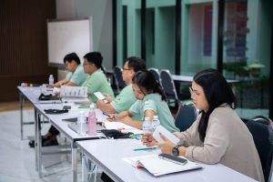 หลักสูตรหัวหน้างาน, หลักสูตรพัฒนาหัวหน้างาน, หลักสูตรหัวหน้างานยุคใหม่, การบริหาร, management, หัวหน้างาน, supervisor, การบังคับบัญชาสำหรับหัวหน้างาน, supervisory, บทบาทหัวหน้างาน, บทบาทและหน้าที่หัวหน้างาน, supervisory skill, การแก้ปัญหาและตัดสินใจ, problem solving, problem solving and decision making, การบริหารความขัดแย้ง, conflict, conflict management, การเป็นผู้นำ, leadership, ผู้นำ, leader, โค้ช, coach, การสอนงาน, coaching, การสั่งการ, การสั่งงาน, directing, การมอบหมายงาน, delegation, การควบคุมงาน, controlling, การจูงใจ, การจูงใจผู้ใต้บังคับบัญชา, การจูงใจลูกน้อง, motivation, การประเมินผลการปฏิบัติงาน, performance appraisal, การบริหารทรัพยากรบุคคล, human resource management, งานด้านบุคคล, hr, human resource, การบริหารทรัพยากรมนุษย์, การพัฒนาบุคลากร, แผนการฝึกอบรมประจำปี, training, training road map, การรักษาบุคลากร, engagement, การรักษาคนเก่ง, talent retention, การคิดอย่างเป็นระบบ, systematic thinking, การคิดสร้างสรรค์, creative thinking, การทำงานเป็นทีม, team, teamwork, การสื่อสาร, communication, การประสานงาน, cooperation, การเจรจาต่อรอง, negotiation, การนำเสนอ, present, presentation, presentation skill, presentation technique, การวางแผน, plan, planning, การจัดลำดับความสำคัญของงาน, priority setting, การให้คำปรึกษา, counseling, การเป็นพี่เลี้ยง, พี่เลี้ยง, mentor, mentoring, การสัมภาษณ์พนักงาน, interview, interviewing, ความฉลาดทางอารมณ์, E.Q., e.q., 5ส, การเพิ่มผลผลิต, productivity, การลดต้นทุน, cost, cost reduction, การขาย, sales, การตลาด, marketing, การให้บริการ, service, service mind, การบริหารลูกค้าสัมพันธ์, crm, customer relationship management, การบริหารเชิงกลยุทธ์, strategic management, การวางแผนกลยุทธ์, strategic planning, การกำหนดตัวชี้วัดในการทำงาน, kpi, การบริหารเวลา, time management, โหงวเฮ้ง, kaizen, บริษัท ไอเดียล อินโนเวชั่น จำกัด, ไอเดียลอินโนเวชั่น, วิชิต สุรพนานนท์ชัย, ดร.วิชิต สุรพนานนท์ชัย, บริษัทวางระบบองค์กร, วางระบบองค์กร, วางระบบบริษัท, รับวางระบบบริษัท, บริษัทวางระบบ, การวางระบบบริษัท, บริษัทที่ปรึกษา, บริษัทวางระบบด้านงานบุคคล, ที่ปรึกษา, งานที่ปรึกษา, ที่ปรึกษาด้าน hr, บริษัทที่ปรึกษาด้าน hr, ที่ปรึกษา hr, ปรึกษา hr, ที่ปรึกษางาน hr, ที่ปรึกษาด้านทรัพยากรบุคคล, บริษัท hr consultant, บริษัทที่ปรึกษาด้าน hrd, ที่ปรึกษา hrd, ปรึกษา hrd, ที่ปรึกษางาน hrd, บริษัทที่ปรึกษาธุรกิจ, บริษัทที่ปรึกษาจำกัด, ที่ปรึกษาองค์กร, บริษัทรับวางระบบ, วางระบบด้านงานบุคคล, วางระบบด้านการบริหาร, วางระบบด้าน hr, งานด้าน hr, ผู้เชี่ยวชาญด้าน hr, ที่ปรึกษาด้านการขาย, วางระบบด้านการขาย, ที่ปรึกษาด้านการตลาด, วางระบบด้านการตลาด, ที่ปรึกษาด้านบัญชี, วางระบบด้านบัญชี, ที่ปรึกษาด้านการเงิน, วางระบบด้านการเงิน, ที่ปรึกษาด้านบริการ, วางระบบด้านบริการ, DeepSeek, Gemini, ChatGPT, content, topic, course, syllabus, curriculum, development