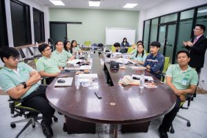 หลักสูตรหัวหน้างาน, หลักสูตรพัฒนาหัวหน้างาน, หลักสูตรหัวหน้างานยุคใหม่, การบริหาร, management, หัวหน้างาน, supervisor, การบังคับบัญชาสำหรับหัวหน้างาน, supervisory, บทบาทหัวหน้างาน, บทบาทและหน้าที่หัวหน้างาน, supervisory skill, การแก้ปัญหาและตัดสินใจ, problem solving, problem solving and decision making, การบริหารความขัดแย้ง, conflict, conflict management, การเป็นผู้นำ, leadership, ผู้นำ, leader, โค้ช, coach, การสอนงาน, coaching, การสั่งการ, การสั่งงาน, directing, การมอบหมายงาน, delegation, การควบคุมงาน, controlling, การจูงใจ, การจูงใจผู้ใต้บังคับบัญชา, การจูงใจลูกน้อง, motivation, การประเมินผลการปฏิบัติงาน, performance appraisal, การบริหารทรัพยากรบุคคล, human resource management, งานด้านบุคคล, hr, human resource, การบริหารทรัพยากรมนุษย์, การพัฒนาบุคลากร, แผนการฝึกอบรมประจำปี, training, training road map, การรักษาบุคลากร, engagement, การรักษาคนเก่ง, talent retention, การคิดอย่างเป็นระบบ, systematic thinking, การคิดสร้างสรรค์, creative thinking, การทำงานเป็นทีม, team, teamwork, การสื่อสาร, communication, การประสานงาน, cooperation, การเจรจาต่อรอง, negotiation, การนำเสนอ, present, presentation, presentation skill, presentation technique, การวางแผน, plan, planning, การจัดลำดับความสำคัญของงาน, priority setting, การให้คำปรึกษา, counseling, การเป็นพี่เลี้ยง, พี่เลี้ยง, mentor, mentoring, การสัมภาษณ์พนักงาน, interview, interviewing, ความฉลาดทางอารมณ์, E.Q., e.q., 5ส, การเพิ่มผลผลิต, productivity, การลดต้นทุน, cost, cost reduction, การขาย, sales, การตลาด, marketing, การให้บริการ, service, service mind, การบริหารลูกค้าสัมพันธ์, crm, customer relationship management, การบริหารเชิงกลยุทธ์, strategic management, การวางแผนกลยุทธ์, strategic planning, การกำหนดตัวชี้วัดในการทำงาน, kpi, การบริหารเวลา, time management, โหงวเฮ้ง, kaizen, บริษัท ไอเดียล อินโนเวชั่น จำกัด, ไอเดียลอินโนเวชั่น, วิชิต สุรพนานนท์ชัย, ดร.วิชิต สุรพนานนท์ชัย, บริษัทวางระบบองค์กร, วางระบบองค์กร, วางระบบบริษัท, รับวางระบบบริษัท, บริษัทวางระบบ, การวางระบบบริษัท, บริษัทที่ปรึกษา, บริษัทวางระบบด้านงานบุคคล, ที่ปรึกษา, งานที่ปรึกษา, ที่ปรึกษาด้าน hr, บริษัทที่ปรึกษาด้าน hr, ที่ปรึกษา hr, ปรึกษา hr, ที่ปรึกษางาน hr, ที่ปรึกษาด้านทรัพยากรบุคคล, บริษัท hr consultant, บริษัทที่ปรึกษาด้าน hrd, ที่ปรึกษา hrd, ปรึกษา hrd, ที่ปรึกษางาน hrd, บริษัทที่ปรึกษาธุรกิจ, บริษัทที่ปรึกษาจำกัด, ที่ปรึกษาองค์กร, บริษัทรับวางระบบ, วางระบบด้านงานบุคคล, วางระบบด้านการบริหาร, วางระบบด้าน hr, งานด้าน hr, ผู้เชี่ยวชาญด้าน hr, ที่ปรึกษาด้านการขาย, วางระบบด้านการขาย, ที่ปรึกษาด้านการตลาด, วางระบบด้านการตลาด, ที่ปรึกษาด้านบัญชี, วางระบบด้านบัญชี, ที่ปรึกษาด้านการเงิน, วางระบบด้านการเงิน, ที่ปรึกษาด้านบริการ, วางระบบด้านบริการ, DeepSeek, Gemini, ChatGPT, content, topic, course, syllabus, curriculum, development
