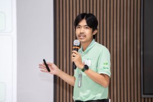 หลักสูตรหัวหน้างาน, หลักสูตรพัฒนาหัวหน้างาน, หลักสูตรหัวหน้างานยุคใหม่, การบริหาร, management, หัวหน้างาน, supervisor, การบังคับบัญชาสำหรับหัวหน้างาน, supervisory, บทบาทหัวหน้างาน, บทบาทและหน้าที่หัวหน้างาน, supervisory skill, การแก้ปัญหาและตัดสินใจ, problem solving, problem solving and decision making, การบริหารความขัดแย้ง, conflict, conflict management, การเป็นผู้นำ, leadership, ผู้นำ, leader, โค้ช, coach, การสอนงาน, coaching, การสั่งการ, การสั่งงาน, directing, การมอบหมายงาน, delegation, การควบคุมงาน, controlling, การจูงใจ, การจูงใจผู้ใต้บังคับบัญชา, การจูงใจลูกน้อง, motivation, การประเมินผลการปฏิบัติงาน, performance appraisal, การบริหารทรัพยากรบุคคล, human resource management, งานด้านบุคคล, hr, human resource, การบริหารทรัพยากรมนุษย์, การพัฒนาบุคลากร, แผนการฝึกอบรมประจำปี, training, training road map, การรักษาบุคลากร, engagement, การรักษาคนเก่ง, talent retention, การคิดอย่างเป็นระบบ, systematic thinking, การคิดสร้างสรรค์, creative thinking, การทำงานเป็นทีม, team, teamwork, การสื่อสาร, communication, การประสานงาน, cooperation, การเจรจาต่อรอง, negotiation, การนำเสนอ, present, presentation, presentation skill, presentation technique, การวางแผน, plan, planning, การจัดลำดับความสำคัญของงาน, priority setting, การให้คำปรึกษา, counseling, การเป็นพี่เลี้ยง, พี่เลี้ยง, mentor, mentoring, การสัมภาษณ์พนักงาน, interview, interviewing, ความฉลาดทางอารมณ์, E.Q., e.q., 5ส, การเพิ่มผลผลิต, productivity, การลดต้นทุน, cost, cost reduction, การขาย, sales, การตลาด, marketing, การให้บริการ, service, service mind, การบริหารลูกค้าสัมพันธ์, crm, customer relationship management, การบริหารเชิงกลยุทธ์, strategic management, การวางแผนกลยุทธ์, strategic planning, การกำหนดตัวชี้วัดในการทำงาน, kpi, การบริหารเวลา, time management, โหงวเฮ้ง, kaizen, บริษัท ไอเดียล อินโนเวชั่น จำกัด, ไอเดียลอินโนเวชั่น, วิชิต สุรพนานนท์ชัย, ดร.วิชิต สุรพนานนท์ชัย, บริษัทวางระบบองค์กร, วางระบบองค์กร, วางระบบบริษัท, รับวางระบบบริษัท, บริษัทวางระบบ, การวางระบบบริษัท, บริษัทที่ปรึกษา, บริษัทวางระบบด้านงานบุคคล, ที่ปรึกษา, งานที่ปรึกษา, ที่ปรึกษาด้าน hr, บริษัทที่ปรึกษาด้าน hr, ที่ปรึกษา hr, ปรึกษา hr, ที่ปรึกษางาน hr, ที่ปรึกษาด้านทรัพยากรบุคคล, บริษัท hr consultant, บริษัทที่ปรึกษาด้าน hrd, ที่ปรึกษา hrd, ปรึกษา hrd, ที่ปรึกษางาน hrd, บริษัทที่ปรึกษาธุรกิจ, บริษัทที่ปรึกษาจำกัด, ที่ปรึกษาองค์กร, บริษัทรับวางระบบ, วางระบบด้านงานบุคคล, วางระบบด้านการบริหาร, วางระบบด้าน hr, งานด้าน hr, ผู้เชี่ยวชาญด้าน hr, ที่ปรึกษาด้านการขาย, วางระบบด้านการขาย, ที่ปรึกษาด้านการตลาด, วางระบบด้านการตลาด, ที่ปรึกษาด้านบัญชี, วางระบบด้านบัญชี, ที่ปรึกษาด้านการเงิน, วางระบบด้านการเงิน, ที่ปรึกษาด้านบริการ, วางระบบด้านบริการ, DeepSeek, Gemini, ChatGPT, content, topic, course, syllabus, curriculum, development