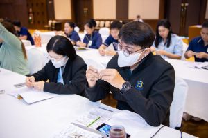 หลักสูตรหัวหน้างาน, หลักสูตรพัฒนาหัวหน้างาน, หลักสูตรหัวหน้างานยุคใหม่, การบริหาร, management, หัวหน้างาน, supervisor, การบังคับบัญชาสำหรับหัวหน้างาน, supervisory, บทบาทหัวหน้างาน, บทบาทและหน้าที่หัวหน้างาน, supervisory skill, การแก้ปัญหาและตัดสินใจ, problem solving, problem solving and decision making, การบริหารความขัดแย้ง, conflict, conflict management, การเป็นผู้นำ, leadership, ผู้นำ, leader, โค้ช, coach, การสอนงาน, coaching, การสั่งการ, การสั่งงาน, directing, การมอบหมายงาน, delegation, การควบคุมงาน, controlling, การจูงใจ, การจูงใจผู้ใต้บังคับบัญชา, การจูงใจลูกน้อง, motivation, การประเมินผลการปฏิบัติงาน, performance appraisal, การบริหารทรัพยากรบุคคล, human resource management, งานด้านบุคคล, hr, human resource, การบริหารทรัพยากรมนุษย์, การพัฒนาบุคลากร, แผนการฝึกอบรมประจำปี, training, training road map, การรักษาบุคลากร, engagement, การรักษาคนเก่ง, talent retention, การคิดอย่างเป็นระบบ, systematic thinking, การคิดสร้างสรรค์, creative thinking, การทำงานเป็นทีม, team, teamwork, การสื่อสาร, communication, การประสานงาน, cooperation, การเจรจาต่อรอง, negotiation, การนำเสนอ, present, presentation, presentation skill, presentation technique, การวางแผน, plan, planning, การจัดลำดับความสำคัญของงาน, priority setting, การให้คำปรึกษา, counseling, การเป็นพี่เลี้ยง, พี่เลี้ยง, mentor, mentoring, การสัมภาษณ์พนักงาน, interview, interviewing, ความฉลาดทางอารมณ์, E.Q., e.q., 5ส, การเพิ่มผลผลิต, productivity, การลดต้นทุน, cost, cost reduction, การขาย, sales, การตลาด, marketing, การให้บริการ, service, service mind, การบริหารลูกค้าสัมพันธ์, crm, customer relationship management, การบริหารเชิงกลยุทธ์, strategic management, การวางแผนกลยุทธ์, strategic planning, การกำหนดตัวชี้วัดในการทำงาน, kpi, การบริหารเวลา, time management, โหงวเฮ้ง, kaizen, บริษัท ไอเดียล อินโนเวชั่น จำกัด, ไอเดียลอินโนเวชั่น, วิชิต สุรพนานนท์ชัย, ดร.วิชิต สุรพนานนท์ชัย, บริษัทวางระบบองค์กร, วางระบบองค์กร, วางระบบบริษัท, รับวางระบบบริษัท, บริษัทวางระบบ, การวางระบบบริษัท, บริษัทที่ปรึกษา, บริษัทวางระบบด้านงานบุคคล, ที่ปรึกษา, งานที่ปรึกษา, ที่ปรึกษาด้าน hr, บริษัทที่ปรึกษาด้าน hr, ที่ปรึกษา hr, ปรึกษา hr, ที่ปรึกษางาน hr, ที่ปรึกษาด้านทรัพยากรบุคคล, บริษัท hr consultant, บริษัทที่ปรึกษาด้าน hrd, ที่ปรึกษา hrd, ปรึกษา hrd, ที่ปรึกษางาน hrd, บริษัทที่ปรึกษาธุรกิจ, บริษัทที่ปรึกษาจำกัด, ที่ปรึกษาองค์กร, บริษัทรับวางระบบ, วางระบบด้านงานบุคคล, วางระบบด้านการบริหาร, วางระบบด้าน hr, งานด้าน hr, ผู้เชี่ยวชาญด้าน hr, ที่ปรึกษาด้านการขาย, วางระบบด้านการขาย, ที่ปรึกษาด้านการตลาด, วางระบบด้านการตลาด, ที่ปรึกษาด้านบัญชี, วางระบบด้านบัญชี, ที่ปรึกษาด้านการเงิน, วางระบบด้านการเงิน, ที่ปรึกษาด้านบริการ, วางระบบด้านบริการ