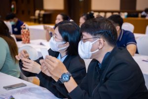 หลักสูตรหัวหน้างาน, หลักสูตรพัฒนาหัวหน้างาน, หลักสูตรหัวหน้างานยุคใหม่, การบริหาร, management, หัวหน้างาน, supervisor, การบังคับบัญชาสำหรับหัวหน้างาน, supervisory, บทบาทหัวหน้างาน, บทบาทและหน้าที่หัวหน้างาน, supervisory skill, การแก้ปัญหาและตัดสินใจ, problem solving, problem solving and decision making, การบริหารความขัดแย้ง, conflict, conflict management, การเป็นผู้นำ, leadership, ผู้นำ, leader, โค้ช, coach, การสอนงาน, coaching, การสั่งการ, การสั่งงาน, directing, การมอบหมายงาน, delegation, การควบคุมงาน, controlling, การจูงใจ, การจูงใจผู้ใต้บังคับบัญชา, การจูงใจลูกน้อง, motivation, การประเมินผลการปฏิบัติงาน, performance appraisal, การบริหารทรัพยากรบุคคล, human resource management, งานด้านบุคคล, hr, human resource, การบริหารทรัพยากรมนุษย์, การพัฒนาบุคลากร, แผนการฝึกอบรมประจำปี, training, training road map, การรักษาบุคลากร, engagement, การรักษาคนเก่ง, talent retention, การคิดอย่างเป็นระบบ, systematic thinking, การคิดสร้างสรรค์, creative thinking, การทำงานเป็นทีม, team, teamwork, การสื่อสาร, communication, การประสานงาน, cooperation, การเจรจาต่อรอง, negotiation, การนำเสนอ, present, presentation, presentation skill, presentation technique, การวางแผน, plan, planning, การจัดลำดับความสำคัญของงาน, priority setting, การให้คำปรึกษา, counseling, การเป็นพี่เลี้ยง, พี่เลี้ยง, mentor, mentoring, การสัมภาษณ์พนักงาน, interview, interviewing, ความฉลาดทางอารมณ์, E.Q., e.q., 5ส, การเพิ่มผลผลิต, productivity, การลดต้นทุน, cost, cost reduction, การขาย, sales, การตลาด, marketing, การให้บริการ, service, service mind, การบริหารลูกค้าสัมพันธ์, crm, customer relationship management, การบริหารเชิงกลยุทธ์, strategic management, การวางแผนกลยุทธ์, strategic planning, การกำหนดตัวชี้วัดในการทำงาน, kpi, การบริหารเวลา, time management, โหงวเฮ้ง, kaizen, บริษัท ไอเดียล อินโนเวชั่น จำกัด, ไอเดียลอินโนเวชั่น, วิชิต สุรพนานนท์ชัย, ดร.วิชิต สุรพนานนท์ชัย, บริษัทวางระบบองค์กร, วางระบบองค์กร, วางระบบบริษัท, รับวางระบบบริษัท, บริษัทวางระบบ, การวางระบบบริษัท, บริษัทที่ปรึกษา, บริษัทวางระบบด้านงานบุคคล, ที่ปรึกษา, งานที่ปรึกษา, ที่ปรึกษาด้าน hr, บริษัทที่ปรึกษาด้าน hr, ที่ปรึกษา hr, ปรึกษา hr, ที่ปรึกษางาน hr, ที่ปรึกษาด้านทรัพยากรบุคคล, บริษัท hr consultant, บริษัทที่ปรึกษาด้าน hrd, ที่ปรึกษา hrd, ปรึกษา hrd, ที่ปรึกษางาน hrd, บริษัทที่ปรึกษาธุรกิจ, บริษัทที่ปรึกษาจำกัด, ที่ปรึกษาองค์กร, บริษัทรับวางระบบ, วางระบบด้านงานบุคคล, วางระบบด้านการบริหาร, วางระบบด้าน hr, งานด้าน hr, ผู้เชี่ยวชาญด้าน hr, ที่ปรึกษาด้านการขาย, วางระบบด้านการขาย, ที่ปรึกษาด้านการตลาด, วางระบบด้านการตลาด, ที่ปรึกษาด้านบัญชี, วางระบบด้านบัญชี, ที่ปรึกษาด้านการเงิน, วางระบบด้านการเงิน, ที่ปรึกษาด้านบริการ, วางระบบด้านบริการ