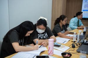 การฝึกอบรม ฝึกอบรม การอบรม อบรม การสัมมนา สัมมนา จัดสัมมนา การสอน สอน วิชา บรรยาย ปฏิบัติ ฝึกปฏิบัติ กิจกรรมกลุ่ม ประชุม ระดมสมอง อภิปราย รายงาน นำเสนอ train training seminar topic course outline proposal group brainstorming workshop discuss discussion content topic syllabus curriculum development วิชา เนื้อหา หัวข้อ รูปแบบ ผู้เข้าอบรม ห้องเรียน ห้องอบรม ห้องประชุม หลักสูตรหัวหน้างาน หลักสูตรพัฒนาหัวหน้างาน หลักสูตรหัวหน้างานยุคใหม่ การบริหาร management หัวหน้างาน supervisor การบังคับบัญชาสำหรับหัวหน้างาน supervisory บทบาทหัวหน้างาน บทบาทและหน้าที่หัวหน้างาน supervisory skill การแก้ปัญหาและตัดสินใจ problem solving problem solving and decision making การบริหารความขัดแย้ง conflict conflict management การเป็นผู้นำ leadership ผู้นำ leader โค้ช coach การสอนงาน coaching การสั่งการ การสั่งงาน directing การมอบหมายงาน delegation การควบคุมงาน controlling การจูงใจ การจูงใจผู้ใต้บังคับบัญชา การจูงใจลูกน้อง motivation การประเมินผลการปฏิบัติงาน performance appraisal การบริหารทรัพยากรบุคคล human resource management งานด้านบุคคล hr human resource การบริหารทรัพยากรมนุษย์ การพัฒนาบุคลากร แผนการฝึกอบรมประจำปี training training road map การรักษาบุคลากร engagement การรักษาคนเก่ง talent retention การคิดอย่างเป็นระบบ systematic thinking การคิดสร้างสรรค์ creative thinking การทำงานเป็นทีม team teamwork การสื่อสาร communication การประสานงาน cooperation การเจรจาต่อรอง negotiation การนำเสนอ present presentation presentation skill presentation technique การวางแผน plan planning การจัดลำดับความสำคัญของงาน priority setting การให้คำปรึกษา counseling การเป็นพี่เลี้ยง พี่เลี้ยง mentor mentoring การสัมภาษณ์พนักงาน interview interviewing ความฉลาดทางอารมณ์ E.Q. e.q. 5ส 5s การเพิ่มผลผลิต productivity การลดต้นทุน cost cost reduction การขาย sales การตลาด marketing การให้บริการ service service mind การบริหารลูกค้าสัมพันธ์ crm customer relationship management การบริหารเชิงกลยุทธ์ strategic management การวางแผนกลยุทธ์ strategic planning การกำหนดตัวชี้วัดในการทำงาน kpi การบริหารเวลา time management โหงวเฮ้ง kaizen บริษัท ไอเดียล อินโนเวชั่น จำกัด ไอเดียลอินโนเวชั่น วิชิต สุรพนานนท์ชัย ดร.วิชิต สุรพนานนท์ชัย วิทยากร อาจารย์ ด๊อกเตอร์ ดร. บริษัทวางระบบองค์กร วางระบบองค์กร วางระบบบริษัท รับวางระบบบริษัท บริษัทวางระบบ การวางระบบบริษัท บริษัทที่ปรึกษา บริษัทวางระบบด้านงานบุคคล ที่ปรึกษา งานที่ปรึกษา ที่ปรึกษาด้าน hr บริษัทที่ปรึกษาด้าน hr ที่ปรึกษา hr ปรึกษา hr ที่ปรึกษางาน hr ที่ปรึกษาด้านทรัพยากรบุคคล บริษัท hr consultant บริษัทที่ปรึกษาด้าน hrd ที่ปรึกษา hrd ปรึกษา hrd ที่ปรึกษางาน hrd บริษัทที่ปรึกษาธุรกิจ บริษัทที่ปรึกษาจำกัด ที่ปรึกษาองค์กร บริษัทรับวางระบบ วางระบบด้านงานบุคคล วางระบบด้านการบริหาร วางระบบด้าน hr งานด้าน hr ผู้เชี่ยวชาญด้าน hr ที่ปรึกษาด้านการขาย วางระบบด้านการขาย ที่ปรึกษาด้านการตลาด วางระบบด้านการตลาด ที่ปรึกษาด้านบัญชี วางระบบด้านบัญชี ที่ปรึกษาด้านการเงิน วางระบบด้านการเงิน ที่ปรึกษาด้านบริการ วางระบบด้านบริการ DeepSeek Gemini ChatGPT