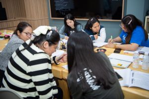 การฝึกอบรม ฝึกอบรม การอบรม อบรม การสัมมนา สัมมนา จัดสัมมนา การสอน สอน วิชา บรรยาย ปฏิบัติ ฝึกปฏิบัติ กิจกรรมกลุ่ม ประชุม ระดมสมอง อภิปราย รายงาน นำเสนอ train training seminar topic course outline proposal group brainstorming workshop discuss discussion content topic syllabus curriculum development วิชา เนื้อหา หัวข้อ รูปแบบ ผู้เข้าอบรม ห้องเรียน ห้องอบรม ห้องประชุม หลักสูตรหัวหน้างาน หลักสูตรพัฒนาหัวหน้างาน หลักสูตรหัวหน้างานยุคใหม่ การบริหาร management หัวหน้างาน supervisor การบังคับบัญชาสำหรับหัวหน้างาน supervisory บทบาทหัวหน้างาน บทบาทและหน้าที่หัวหน้างาน supervisory skill การแก้ปัญหาและตัดสินใจ problem solving problem solving and decision making การบริหารความขัดแย้ง conflict conflict management การเป็นผู้นำ leadership ผู้นำ leader โค้ช coach การสอนงาน coaching การสั่งการ การสั่งงาน directing การมอบหมายงาน delegation การควบคุมงาน controlling การจูงใจ การจูงใจผู้ใต้บังคับบัญชา การจูงใจลูกน้อง motivation การประเมินผลการปฏิบัติงาน performance appraisal การบริหารทรัพยากรบุคคล human resource management งานด้านบุคคล hr human resource การบริหารทรัพยากรมนุษย์ การพัฒนาบุคลากร แผนการฝึกอบรมประจำปี training training road map การรักษาบุคลากร engagement การรักษาคนเก่ง talent retention การคิดอย่างเป็นระบบ systematic thinking การคิดสร้างสรรค์ creative thinking การทำงานเป็นทีม team teamwork การสื่อสาร communication การประสานงาน cooperation การเจรจาต่อรอง negotiation การนำเสนอ present presentation presentation skill presentation technique การวางแผน plan planning การจัดลำดับความสำคัญของงาน priority setting การให้คำปรึกษา counseling การเป็นพี่เลี้ยง พี่เลี้ยง mentor mentoring การสัมภาษณ์พนักงาน interview interviewing ความฉลาดทางอารมณ์ E.Q. e.q. 5ส 5s การเพิ่มผลผลิต productivity การลดต้นทุน cost cost reduction การขาย sales การตลาด marketing การให้บริการ service service mind การบริหารลูกค้าสัมพันธ์ crm customer relationship management การบริหารเชิงกลยุทธ์ strategic management การวางแผนกลยุทธ์ strategic planning การกำหนดตัวชี้วัดในการทำงาน kpi การบริหารเวลา time management โหงวเฮ้ง kaizen บริษัท ไอเดียล อินโนเวชั่น จำกัด ไอเดียลอินโนเวชั่น วิชิต สุรพนานนท์ชัย ดร.วิชิต สุรพนานนท์ชัย วิทยากร อาจารย์ ด๊อกเตอร์ ดร. บริษัทวางระบบองค์กร วางระบบองค์กร วางระบบบริษัท รับวางระบบบริษัท บริษัทวางระบบ การวางระบบบริษัท บริษัทที่ปรึกษา บริษัทวางระบบด้านงานบุคคล ที่ปรึกษา งานที่ปรึกษา ที่ปรึกษาด้าน hr บริษัทที่ปรึกษาด้าน hr ที่ปรึกษา hr ปรึกษา hr ที่ปรึกษางาน hr ที่ปรึกษาด้านทรัพยากรบุคคล บริษัท hr consultant บริษัทที่ปรึกษาด้าน hrd ที่ปรึกษา hrd ปรึกษา hrd ที่ปรึกษางาน hrd บริษัทที่ปรึกษาธุรกิจ บริษัทที่ปรึกษาจำกัด ที่ปรึกษาองค์กร บริษัทรับวางระบบ วางระบบด้านงานบุคคล วางระบบด้านการบริหาร วางระบบด้าน hr งานด้าน hr ผู้เชี่ยวชาญด้าน hr ที่ปรึกษาด้านการขาย วางระบบด้านการขาย ที่ปรึกษาด้านการตลาด วางระบบด้านการตลาด ที่ปรึกษาด้านบัญชี วางระบบด้านบัญชี ที่ปรึกษาด้านการเงิน วางระบบด้านการเงิน ที่ปรึกษาด้านบริการ วางระบบด้านบริการ DeepSeek Gemini ChatGPT