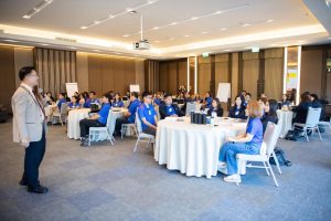 การฝึกอบรม ฝึกอบรม การอบรม อบรม การสัมมนา สัมมนา จัดสัมมนา การสอน สอน วิชา บรรยาย ปฏิบัติ ฝึกปฏิบัติ กิจกรรมกลุ่ม ประชุม ระดมสมอง อภิปราย รายงาน นำเสนอ train training seminar topic course outline proposal group brainstorming workshop discuss discussion content topic syllabus curriculum development วิชา เนื้อหา หัวข้อ รูปแบบ ผู้เข้าอบรม ห้องเรียน ห้องอบรม ห้องประชุม หลักสูตรหัวหน้างาน หลักสูตรพัฒนาหัวหน้างาน หลักสูตรหัวหน้างานยุคใหม่ การบริหาร management หัวหน้างาน supervisor การบังคับบัญชาสำหรับหัวหน้างาน supervisory บทบาทหัวหน้างาน บทบาทและหน้าที่หัวหน้างาน supervisory skill การแก้ปัญหาและตัดสินใจ problem solving problem solving and decision making การบริหารความขัดแย้ง conflict conflict management การเป็นผู้นำ leadership ผู้นำ leader โค้ช coach การสอนงาน coaching การสั่งการ การสั่งงาน directing การมอบหมายงาน delegation การควบคุมงาน controlling การจูงใจ การจูงใจผู้ใต้บังคับบัญชา การจูงใจลูกน้อง motivation การประเมินผลการปฏิบัติงาน performance appraisal การบริหารทรัพยากรบุคคล human resource management งานด้านบุคคล hr human resource การบริหารทรัพยากรมนุษย์ การพัฒนาบุคลากร แผนการฝึกอบรมประจำปี training training road map การรักษาบุคลากร engagement การรักษาคนเก่ง talent retention การคิดอย่างเป็นระบบ systematic thinking การคิดสร้างสรรค์ creative thinking การทำงานเป็นทีม team teamwork การสื่อสาร communication การประสานงาน cooperation การเจรจาต่อรอง negotiation การนำเสนอ present presentation presentation skill presentation technique การวางแผน plan planning การจัดลำดับความสำคัญของงาน priority setting การให้คำปรึกษา counseling การเป็นพี่เลี้ยง พี่เลี้ยง mentor mentoring การสัมภาษณ์พนักงาน interview interviewing ความฉลาดทางอารมณ์ E.Q. e.q. 5ส 5s การเพิ่มผลผลิต productivity การลดต้นทุน cost cost reduction การขาย sales การตลาด marketing การให้บริการ service service mind การบริหารลูกค้าสัมพันธ์ crm customer relationship management การบริหารเชิงกลยุทธ์ strategic management การวางแผนกลยุทธ์ strategic planning การกำหนดตัวชี้วัดในการทำงาน kpi การบริหารเวลา time management โหงวเฮ้ง kaizen บริษัท ไอเดียล อินโนเวชั่น จำกัด ไอเดียลอินโนเวชั่น วิชิต สุรพนานนท์ชัย ดร.วิชิต สุรพนานนท์ชัย วิทยากร อาจารย์ ด๊อกเตอร์ ดร. บริษัทวางระบบองค์กร วางระบบองค์กร วางระบบบริษัท รับวางระบบบริษัท บริษัทวางระบบ การวางระบบบริษัท บริษัทที่ปรึกษา บริษัทวางระบบด้านงานบุคคล ที่ปรึกษา งานที่ปรึกษา ที่ปรึกษาด้าน hr บริษัทที่ปรึกษาด้าน hr ที่ปรึกษา hr ปรึกษา hr ที่ปรึกษางาน hr ที่ปรึกษาด้านทรัพยากรบุคคล บริษัท hr consultant บริษัทที่ปรึกษาด้าน hrd ที่ปรึกษา hrd ปรึกษา hrd ที่ปรึกษางาน hrd บริษัทที่ปรึกษาธุรกิจ บริษัทที่ปรึกษาจำกัด ที่ปรึกษาองค์กร บริษัทรับวางระบบ วางระบบด้านงานบุคคล วางระบบด้านการบริหาร วางระบบด้าน hr งานด้าน hr ผู้เชี่ยวชาญด้าน hr ที่ปรึกษาด้านการขาย วางระบบด้านการขาย ที่ปรึกษาด้านการตลาด วางระบบด้านการตลาด ที่ปรึกษาด้านบัญชี วางระบบด้านบัญชี ที่ปรึกษาด้านการเงิน วางระบบด้านการเงิน ที่ปรึกษาด้านบริการ วางระบบด้านบริการ DeepSeek Gemini ChatGPT