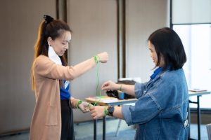 การฝึกอบรม ฝึกอบรม การอบรม อบรม การสัมมนา สัมมนา จัดสัมมนา การสอน สอน วิชา บรรยาย ปฏิบัติ ฝึกปฏิบัติ กิจกรรมกลุ่ม ประชุม ระดมสมอง อภิปราย รายงาน นำเสนอ train training seminar topic course outline proposal group brainstorming workshop discuss discussion content topic syllabus curriculum development วิชา เนื้อหา หัวข้อ รูปแบบ ผู้เข้าอบรม ห้องเรียน ห้องอบรม ห้องประชุม หลักสูตรหัวหน้างาน หลักสูตรพัฒนาหัวหน้างาน หลักสูตรหัวหน้างานยุคใหม่ การบริหาร management หัวหน้างาน supervisor การบังคับบัญชาสำหรับหัวหน้างาน supervisory บทบาทหัวหน้างาน บทบาทและหน้าที่หัวหน้างาน supervisory skill การแก้ปัญหาและตัดสินใจ problem solving problem solving and decision making การบริหารความขัดแย้ง conflict conflict management การเป็นผู้นำ leadership ผู้นำ leader โค้ช coach การสอนงาน coaching การสั่งการ การสั่งงาน directing การมอบหมายงาน delegation การควบคุมงาน controlling การจูงใจ การจูงใจผู้ใต้บังคับบัญชา การจูงใจลูกน้อง motivation การประเมินผลการปฏิบัติงาน performance appraisal การบริหารทรัพยากรบุคคล human resource management งานด้านบุคคล hr human resource การบริหารทรัพยากรมนุษย์ การพัฒนาบุคลากร แผนการฝึกอบรมประจำปี training training road map การรักษาบุคลากร engagement การรักษาคนเก่ง talent retention การคิดอย่างเป็นระบบ systematic thinking การคิดสร้างสรรค์ creative thinking การทำงานเป็นทีม team teamwork การสื่อสาร communication การประสานงาน cooperation การเจรจาต่อรอง negotiation การนำเสนอ present presentation presentation skill presentation technique การวางแผน plan planning การจัดลำดับความสำคัญของงาน priority setting การให้คำปรึกษา counseling การเป็นพี่เลี้ยง พี่เลี้ยง mentor mentoring การสัมภาษณ์พนักงาน interview interviewing ความฉลาดทางอารมณ์ E.Q. e.q. 5ส 5s การเพิ่มผลผลิต productivity การลดต้นทุน cost cost reduction การขาย sales การตลาด marketing การให้บริการ service service mind การบริหารลูกค้าสัมพันธ์ crm customer relationship management การบริหารเชิงกลยุทธ์ strategic management การวางแผนกลยุทธ์ strategic planning การกำหนดตัวชี้วัดในการทำงาน kpi การบริหารเวลา time management โหงวเฮ้ง kaizen บริษัท ไอเดียล อินโนเวชั่น จำกัด ไอเดียลอินโนเวชั่น วิชิต สุรพนานนท์ชัย ดร.วิชิต สุรพนานนท์ชัย วิทยากร อาจารย์ ด๊อกเตอร์ ดร. บริษัทวางระบบองค์กร วางระบบองค์กร วางระบบบริษัท รับวางระบบบริษัท บริษัทวางระบบ การวางระบบบริษัท บริษัทที่ปรึกษา บริษัทวางระบบด้านงานบุคคล ที่ปรึกษา งานที่ปรึกษา ที่ปรึกษาด้าน hr บริษัทที่ปรึกษาด้าน hr ที่ปรึกษา hr ปรึกษา hr ที่ปรึกษางาน hr ที่ปรึกษาด้านทรัพยากรบุคคล บริษัท hr consultant บริษัทที่ปรึกษาด้าน hrd ที่ปรึกษา hrd ปรึกษา hrd ที่ปรึกษางาน hrd บริษัทที่ปรึกษาธุรกิจ บริษัทที่ปรึกษาจำกัด ที่ปรึกษาองค์กร บริษัทรับวางระบบ วางระบบด้านงานบุคคล วางระบบด้านการบริหาร วางระบบด้าน hr งานด้าน hr ผู้เชี่ยวชาญด้าน hr ที่ปรึกษาด้านการขาย วางระบบด้านการขาย ที่ปรึกษาด้านการตลาด วางระบบด้านการตลาด ที่ปรึกษาด้านบัญชี วางระบบด้านบัญชี ที่ปรึกษาด้านการเงิน วางระบบด้านการเงิน ที่ปรึกษาด้านบริการ วางระบบด้านบริการ DeepSeek Gemini ChatGPT