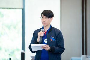 การฝึกอบรม ฝึกอบรม การอบรม อบรม การสัมมนา สัมมนา จัดสัมมนา การสอน สอน วิชา บรรยาย ปฏิบัติ ฝึกปฏิบัติ กิจกรรมกลุ่ม ประชุม ระดมสมอง อภิปราย รายงาน นำเสนอ train training seminar topic course outline proposal group brainstorming workshop discuss discussion content topic syllabus curriculum development วิชา เนื้อหา หัวข้อ รูปแบบ ผู้เข้าอบรม ห้องเรียน ห้องอบรม ห้องประชุม หลักสูตรหัวหน้างาน หลักสูตรพัฒนาหัวหน้างาน หลักสูตรหัวหน้างานยุคใหม่ การบริหาร management หัวหน้างาน supervisor การบังคับบัญชาสำหรับหัวหน้างาน supervisory บทบาทหัวหน้างาน บทบาทและหน้าที่หัวหน้างาน supervisory skill การแก้ปัญหาและตัดสินใจ problem solving problem solving and decision making การบริหารความขัดแย้ง conflict conflict management การเป็นผู้นำ leadership ผู้นำ leader โค้ช coach การสอนงาน coaching การสั่งการ การสั่งงาน directing การมอบหมายงาน delegation การควบคุมงาน controlling การจูงใจ การจูงใจผู้ใต้บังคับบัญชา การจูงใจลูกน้อง motivation การประเมินผลการปฏิบัติงาน performance appraisal การบริหารทรัพยากรบุคคล human resource management งานด้านบุคคล hr human resource การบริหารทรัพยากรมนุษย์ การพัฒนาบุคลากร แผนการฝึกอบรมประจำปี training training road map การรักษาบุคลากร engagement การรักษาคนเก่ง talent retention การคิดอย่างเป็นระบบ systematic thinking การคิดสร้างสรรค์ creative thinking การทำงานเป็นทีม team teamwork การสื่อสาร communication การประสานงาน cooperation การเจรจาต่อรอง negotiation การนำเสนอ present presentation presentation skill presentation technique การวางแผน plan planning การจัดลำดับความสำคัญของงาน priority setting การให้คำปรึกษา counseling การเป็นพี่เลี้ยง พี่เลี้ยง mentor mentoring การสัมภาษณ์พนักงาน interview interviewing ความฉลาดทางอารมณ์ E.Q. e.q. 5ส 5s การเพิ่มผลผลิต productivity การลดต้นทุน cost cost reduction การขาย sales การตลาด marketing การให้บริการ service service mind การบริหารลูกค้าสัมพันธ์ crm customer relationship management การบริหารเชิงกลยุทธ์ strategic management การวางแผนกลยุทธ์ strategic planning การกำหนดตัวชี้วัดในการทำงาน kpi การบริหารเวลา time management โหงวเฮ้ง kaizen บริษัท ไอเดียล อินโนเวชั่น จำกัด ไอเดียลอินโนเวชั่น วิชิต สุรพนานนท์ชัย ดร.วิชิต สุรพนานนท์ชัย วิทยากร อาจารย์ ด๊อกเตอร์ ดร. บริษัทวางระบบองค์กร วางระบบองค์กร วางระบบบริษัท รับวางระบบบริษัท บริษัทวางระบบ การวางระบบบริษัท บริษัทที่ปรึกษา บริษัทวางระบบด้านงานบุคคล ที่ปรึกษา งานที่ปรึกษา ที่ปรึกษาด้าน hr บริษัทที่ปรึกษาด้าน hr ที่ปรึกษา hr ปรึกษา hr ที่ปรึกษางาน hr ที่ปรึกษาด้านทรัพยากรบุคคล บริษัท hr consultant บริษัทที่ปรึกษาด้าน hrd ที่ปรึกษา hrd ปรึกษา hrd ที่ปรึกษางาน hrd บริษัทที่ปรึกษาธุรกิจ บริษัทที่ปรึกษาจำกัด ที่ปรึกษาองค์กร บริษัทรับวางระบบ วางระบบด้านงานบุคคล วางระบบด้านการบริหาร วางระบบด้าน hr งานด้าน hr ผู้เชี่ยวชาญด้าน hr ที่ปรึกษาด้านการขาย วางระบบด้านการขาย ที่ปรึกษาด้านการตลาด วางระบบด้านการตลาด ที่ปรึกษาด้านบัญชี วางระบบด้านบัญชี ที่ปรึกษาด้านการเงิน วางระบบด้านการเงิน ที่ปรึกษาด้านบริการ วางระบบด้านบริการ DeepSeek Gemini ChatGPT