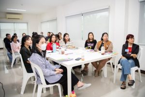 การฝึกอบรม ฝึกอบรม การอบรม อบรม การสัมมนา สัมมนา จัดสัมมนา การสอน สอน วิชา บรรยาย ปฏิบัติ ฝึกปฏิบัติ กิจกรรมกลุ่ม ประชุม ระดมสมอง อภิปราย รายงาน นำเสนอ train training seminar topic course outline proposal group brainstorming workshop discuss discussion content topic syllabus curriculum development วิชา เนื้อหา หัวข้อ รูปแบบ ผู้เข้าอบรม ห้องเรียน ห้องอบรม ห้องประชุม หลักสูตรหัวหน้างาน หลักสูตรพัฒนาหัวหน้างาน หลักสูตรหัวหน้างานยุคใหม่ การบริหาร management หัวหน้างาน supervisor การบังคับบัญชาสำหรับหัวหน้างาน supervisory บทบาทหัวหน้างาน บทบาทและหน้าที่หัวหน้างาน supervisory skill การแก้ปัญหาและตัดสินใจ problem solving problem solving and decision making การบริหารความขัดแย้ง conflict conflict management การเป็นผู้นำ leadership ผู้นำ leader โค้ช coach การสอนงาน coaching การสั่งการ การสั่งงาน directing การมอบหมายงาน delegation การควบคุมงาน controlling การจูงใจ การจูงใจผู้ใต้บังคับบัญชา การจูงใจลูกน้อง motivation การประเมินผลการปฏิบัติงาน performance appraisal การบริหารทรัพยากรบุคคล human resource management งานด้านบุคคล hr human resource การบริหารทรัพยากรมนุษย์ การพัฒนาบุคลากร แผนการฝึกอบรมประจำปี training training road map การรักษาบุคลากร engagement การรักษาคนเก่ง talent retention การคิดอย่างเป็นระบบ systematic thinking การคิดสร้างสรรค์ creative thinking การทำงานเป็นทีม team teamwork การสื่อสาร communication การประสานงาน cooperation การเจรจาต่อรอง negotiation การนำเสนอ present presentation presentation skill presentation technique การวางแผน plan planning การจัดลำดับความสำคัญของงาน priority setting การให้คำปรึกษา counseling การเป็นพี่เลี้ยง พี่เลี้ยง mentor mentoring การสัมภาษณ์พนักงาน interview interviewing ความฉลาดทางอารมณ์ E.Q. e.q. 5ส 5s การเพิ่มผลผลิต productivity การลดต้นทุน cost cost reduction การขาย sales การตลาด marketing การให้บริการ service service mind การบริหารลูกค้าสัมพันธ์ crm customer relationship management การบริหารเชิงกลยุทธ์ strategic management การวางแผนกลยุทธ์ strategic planning การกำหนดตัวชี้วัดในการทำงาน kpi การบริหารเวลา time management โหงวเฮ้ง kaizen บริษัท ไอเดียล อินโนเวชั่น จำกัด ไอเดียลอินโนเวชั่น วิชิต สุรพนานนท์ชัย ดร.วิชิต สุรพนานนท์ชัย วิทยากร อาจารย์ ด๊อกเตอร์ ดร. บริษัทวางระบบองค์กร วางระบบองค์กร วางระบบบริษัท รับวางระบบบริษัท บริษัทวางระบบ การวางระบบบริษัท บริษัทที่ปรึกษา บริษัทวางระบบด้านงานบุคคล ที่ปรึกษา งานที่ปรึกษา ที่ปรึกษาด้าน hr บริษัทที่ปรึกษาด้าน hr ที่ปรึกษา hr ปรึกษา hr ที่ปรึกษางาน hr ที่ปรึกษาด้านทรัพยากรบุคคล บริษัท hr consultant บริษัทที่ปรึกษาด้าน hrd ที่ปรึกษา hrd ปรึกษา hrd ที่ปรึกษางาน hrd บริษัทที่ปรึกษาธุรกิจ บริษัทที่ปรึกษาจำกัด ที่ปรึกษาองค์กร บริษัทรับวางระบบ วางระบบด้านงานบุคคล วางระบบด้านการบริหาร วางระบบด้าน hr งานด้าน hr ผู้เชี่ยวชาญด้าน hr ที่ปรึกษาด้านการขาย วางระบบด้านการขาย ที่ปรึกษาด้านการตลาด วางระบบด้านการตลาด ที่ปรึกษาด้านบัญชี วางระบบด้านบัญชี ที่ปรึกษาด้านการเงิน วางระบบด้านการเงิน ที่ปรึกษาด้านบริการ วางระบบด้านบริการ DeepSeek Gemini ChatGPT