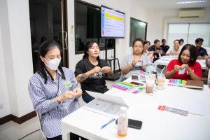 การฝึกอบรม ฝึกอบรม การอบรม อบรม การสัมมนา สัมมนา จัดสัมมนา การสอน สอน วิชา บรรยาย ปฏิบัติ ฝึกปฏิบัติ กิจกรรมกลุ่ม ประชุม ระดมสมอง อภิปราย รายงาน นำเสนอ train training seminar topic course outline proposal group brainstorming workshop discuss discussion content topic syllabus curriculum development วิชา เนื้อหา หัวข้อ รูปแบบ ผู้เข้าอบรม ห้องเรียน ห้องอบรม ห้องประชุม หลักสูตรหัวหน้างาน หลักสูตรพัฒนาหัวหน้างาน หลักสูตรหัวหน้างานยุคใหม่ การบริหาร management หัวหน้างาน supervisor การบังคับบัญชาสำหรับหัวหน้างาน supervisory บทบาทหัวหน้างาน บทบาทและหน้าที่หัวหน้างาน supervisory skill การแก้ปัญหาและตัดสินใจ problem solving problem solving and decision making การบริหารความขัดแย้ง conflict conflict management การเป็นผู้นำ leadership ผู้นำ leader โค้ช coach การสอนงาน coaching การสั่งการ การสั่งงาน directing การมอบหมายงาน delegation การควบคุมงาน controlling การจูงใจ การจูงใจผู้ใต้บังคับบัญชา การจูงใจลูกน้อง motivation การประเมินผลการปฏิบัติงาน performance appraisal การบริหารทรัพยากรบุคคล human resource management งานด้านบุคคล hr human resource การบริหารทรัพยากรมนุษย์ การพัฒนาบุคลากร แผนการฝึกอบรมประจำปี training training road map การรักษาบุคลากร engagement การรักษาคนเก่ง talent retention การคิดอย่างเป็นระบบ systematic thinking การคิดสร้างสรรค์ creative thinking การทำงานเป็นทีม team teamwork การสื่อสาร communication การประสานงาน cooperation การเจรจาต่อรอง negotiation การนำเสนอ present presentation presentation skill presentation technique การวางแผน plan planning การจัดลำดับความสำคัญของงาน priority setting การให้คำปรึกษา counseling การเป็นพี่เลี้ยง พี่เลี้ยง mentor mentoring การสัมภาษณ์พนักงาน interview interviewing ความฉลาดทางอารมณ์ E.Q. e.q. 5ส 5s การเพิ่มผลผลิต productivity การลดต้นทุน cost cost reduction การขาย sales การตลาด marketing การให้บริการ service service mind การบริหารลูกค้าสัมพันธ์ crm customer relationship management การบริหารเชิงกลยุทธ์ strategic management การวางแผนกลยุทธ์ strategic planning การกำหนดตัวชี้วัดในการทำงาน kpi การบริหารเวลา time management โหงวเฮ้ง kaizen บริษัท ไอเดียล อินโนเวชั่น จำกัด ไอเดียลอินโนเวชั่น วิชิต สุรพนานนท์ชัย ดร.วิชิต สุรพนานนท์ชัย วิทยากร อาจารย์ ด๊อกเตอร์ ดร. บริษัทวางระบบองค์กร วางระบบองค์กร วางระบบบริษัท รับวางระบบบริษัท บริษัทวางระบบ การวางระบบบริษัท บริษัทที่ปรึกษา บริษัทวางระบบด้านงานบุคคล ที่ปรึกษา งานที่ปรึกษา ที่ปรึกษาด้าน hr บริษัทที่ปรึกษาด้าน hr ที่ปรึกษา hr ปรึกษา hr ที่ปรึกษางาน hr ที่ปรึกษาด้านทรัพยากรบุคคล บริษัท hr consultant บริษัทที่ปรึกษาด้าน hrd ที่ปรึกษา hrd ปรึกษา hrd ที่ปรึกษางาน hrd บริษัทที่ปรึกษาธุรกิจ บริษัทที่ปรึกษาจำกัด ที่ปรึกษาองค์กร บริษัทรับวางระบบ วางระบบด้านงานบุคคล วางระบบด้านการบริหาร วางระบบด้าน hr งานด้าน hr ผู้เชี่ยวชาญด้าน hr ที่ปรึกษาด้านการขาย วางระบบด้านการขาย ที่ปรึกษาด้านการตลาด วางระบบด้านการตลาด ที่ปรึกษาด้านบัญชี วางระบบด้านบัญชี ที่ปรึกษาด้านการเงิน วางระบบด้านการเงิน ที่ปรึกษาด้านบริการ วางระบบด้านบริการ DeepSeek Gemini ChatGPT