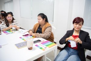 การฝึกอบรม ฝึกอบรม การอบรม อบรม การสัมมนา สัมมนา จัดสัมมนา การสอน สอน วิชา บรรยาย ปฏิบัติ ฝึกปฏิบัติ กิจกรรมกลุ่ม ประชุม ระดมสมอง อภิปราย รายงาน นำเสนอ train training seminar topic course outline proposal group brainstorming workshop discuss discussion content topic syllabus curriculum development วิชา เนื้อหา หัวข้อ รูปแบบ ผู้เข้าอบรม ห้องเรียน ห้องอบรม ห้องประชุม หลักสูตรหัวหน้างาน หลักสูตรพัฒนาหัวหน้างาน หลักสูตรหัวหน้างานยุคใหม่ การบริหาร management หัวหน้างาน supervisor การบังคับบัญชาสำหรับหัวหน้างาน supervisory บทบาทหัวหน้างาน บทบาทและหน้าที่หัวหน้างาน supervisory skill การแก้ปัญหาและตัดสินใจ problem solving problem solving and decision making การบริหารความขัดแย้ง conflict conflict management การเป็นผู้นำ leadership ผู้นำ leader โค้ช coach การสอนงาน coaching การสั่งการ การสั่งงาน directing การมอบหมายงาน delegation การควบคุมงาน controlling การจูงใจ การจูงใจผู้ใต้บังคับบัญชา การจูงใจลูกน้อง motivation การประเมินผลการปฏิบัติงาน performance appraisal การบริหารทรัพยากรบุคคล human resource management งานด้านบุคคล hr human resource การบริหารทรัพยากรมนุษย์ การพัฒนาบุคลากร แผนการฝึกอบรมประจำปี training training road map การรักษาบุคลากร engagement การรักษาคนเก่ง talent retention การคิดอย่างเป็นระบบ systematic thinking การคิดสร้างสรรค์ creative thinking การทำงานเป็นทีม team teamwork การสื่อสาร communication การประสานงาน cooperation การเจรจาต่อรอง negotiation การนำเสนอ present presentation presentation skill presentation technique การวางแผน plan planning การจัดลำดับความสำคัญของงาน priority setting การให้คำปรึกษา counseling การเป็นพี่เลี้ยง พี่เลี้ยง mentor mentoring การสัมภาษณ์พนักงาน interview interviewing ความฉลาดทางอารมณ์ E.Q. e.q. 5ส 5s การเพิ่มผลผลิต productivity การลดต้นทุน cost cost reduction การขาย sales การตลาด marketing การให้บริการ service service mind การบริหารลูกค้าสัมพันธ์ crm customer relationship management การบริหารเชิงกลยุทธ์ strategic management การวางแผนกลยุทธ์ strategic planning การกำหนดตัวชี้วัดในการทำงาน kpi การบริหารเวลา time management โหงวเฮ้ง kaizen บริษัท ไอเดียล อินโนเวชั่น จำกัด ไอเดียลอินโนเวชั่น วิชิต สุรพนานนท์ชัย ดร.วิชิต สุรพนานนท์ชัย วิทยากร อาจารย์ ด๊อกเตอร์ ดร. บริษัทวางระบบองค์กร วางระบบองค์กร วางระบบบริษัท รับวางระบบบริษัท บริษัทวางระบบ การวางระบบบริษัท บริษัทที่ปรึกษา บริษัทวางระบบด้านงานบุคคล ที่ปรึกษา งานที่ปรึกษา ที่ปรึกษาด้าน hr บริษัทที่ปรึกษาด้าน hr ที่ปรึกษา hr ปรึกษา hr ที่ปรึกษางาน hr ที่ปรึกษาด้านทรัพยากรบุคคล บริษัท hr consultant บริษัทที่ปรึกษาด้าน hrd ที่ปรึกษา hrd ปรึกษา hrd ที่ปรึกษางาน hrd บริษัทที่ปรึกษาธุรกิจ บริษัทที่ปรึกษาจำกัด ที่ปรึกษาองค์กร บริษัทรับวางระบบ วางระบบด้านงานบุคคล วางระบบด้านการบริหาร วางระบบด้าน hr งานด้าน hr ผู้เชี่ยวชาญด้าน hr ที่ปรึกษาด้านการขาย วางระบบด้านการขาย ที่ปรึกษาด้านการตลาด วางระบบด้านการตลาด ที่ปรึกษาด้านบัญชี วางระบบด้านบัญชี ที่ปรึกษาด้านการเงิน วางระบบด้านการเงิน ที่ปรึกษาด้านบริการ วางระบบด้านบริการ DeepSeek Gemini ChatGPT