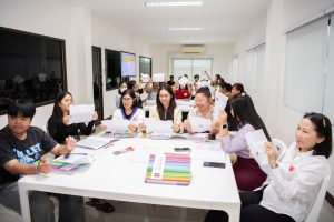 การฝึกอบรม ฝึกอบรม การอบรม อบรม การสัมมนา สัมมนา จัดสัมมนา การสอน สอน วิชา บรรยาย ปฏิบัติ ฝึกปฏิบัติ กิจกรรมกลุ่ม ประชุม ระดมสมอง อภิปราย รายงาน นำเสนอ train training seminar topic course outline proposal group brainstorming workshop discuss discussion content topic syllabus curriculum development วิชา เนื้อหา หัวข้อ รูปแบบ ผู้เข้าอบรม ห้องเรียน ห้องอบรม ห้องประชุม หลักสูตรหัวหน้างาน หลักสูตรพัฒนาหัวหน้างาน หลักสูตรหัวหน้างานยุคใหม่ การบริหาร management หัวหน้างาน supervisor การบังคับบัญชาสำหรับหัวหน้างาน supervisory บทบาทหัวหน้างาน บทบาทและหน้าที่หัวหน้างาน supervisory skill การแก้ปัญหาและตัดสินใจ problem solving problem solving and decision making การบริหารความขัดแย้ง conflict conflict management การเป็นผู้นำ leadership ผู้นำ leader โค้ช coach การสอนงาน coaching การสั่งการ การสั่งงาน directing การมอบหมายงาน delegation การควบคุมงาน controlling การจูงใจ การจูงใจผู้ใต้บังคับบัญชา การจูงใจลูกน้อง motivation การประเมินผลการปฏิบัติงาน performance appraisal การบริหารทรัพยากรบุคคล human resource management งานด้านบุคคล hr human resource การบริหารทรัพยากรมนุษย์ การพัฒนาบุคลากร แผนการฝึกอบรมประจำปี training training road map การรักษาบุคลากร engagement การรักษาคนเก่ง talent retention การคิดอย่างเป็นระบบ systematic thinking การคิดสร้างสรรค์ creative thinking การทำงานเป็นทีม team teamwork การสื่อสาร communication การประสานงาน cooperation การเจรจาต่อรอง negotiation การนำเสนอ present presentation presentation skill presentation technique การวางแผน plan planning การจัดลำดับความสำคัญของงาน priority setting การให้คำปรึกษา counseling การเป็นพี่เลี้ยง พี่เลี้ยง mentor mentoring การสัมภาษณ์พนักงาน interview interviewing ความฉลาดทางอารมณ์ E.Q. e.q. 5ส 5s การเพิ่มผลผลิต productivity การลดต้นทุน cost cost reduction การขาย sales การตลาด marketing การให้บริการ service service mind การบริหารลูกค้าสัมพันธ์ crm customer relationship management การบริหารเชิงกลยุทธ์ strategic management การวางแผนกลยุทธ์ strategic planning การกำหนดตัวชี้วัดในการทำงาน kpi การบริหารเวลา time management โหงวเฮ้ง kaizen บริษัท ไอเดียล อินโนเวชั่น จำกัด ไอเดียลอินโนเวชั่น วิชิต สุรพนานนท์ชัย ดร.วิชิต สุรพนานนท์ชัย วิทยากร อาจารย์ ด๊อกเตอร์ ดร. บริษัทวางระบบองค์กร วางระบบองค์กร วางระบบบริษัท รับวางระบบบริษัท บริษัทวางระบบ การวางระบบบริษัท บริษัทที่ปรึกษา บริษัทวางระบบด้านงานบุคคล ที่ปรึกษา งานที่ปรึกษา ที่ปรึกษาด้าน hr บริษัทที่ปรึกษาด้าน hr ที่ปรึกษา hr ปรึกษา hr ที่ปรึกษางาน hr ที่ปรึกษาด้านทรัพยากรบุคคล บริษัท hr consultant บริษัทที่ปรึกษาด้าน hrd ที่ปรึกษา hrd ปรึกษา hrd ที่ปรึกษางาน hrd บริษัทที่ปรึกษาธุรกิจ บริษัทที่ปรึกษาจำกัด ที่ปรึกษาองค์กร บริษัทรับวางระบบ วางระบบด้านงานบุคคล วางระบบด้านการบริหาร วางระบบด้าน hr งานด้าน hr ผู้เชี่ยวชาญด้าน hr ที่ปรึกษาด้านการขาย วางระบบด้านการขาย ที่ปรึกษาด้านการตลาด วางระบบด้านการตลาด ที่ปรึกษาด้านบัญชี วางระบบด้านบัญชี ที่ปรึกษาด้านการเงิน วางระบบด้านการเงิน ที่ปรึกษาด้านบริการ วางระบบด้านบริการ DeepSeek Gemini ChatGPT