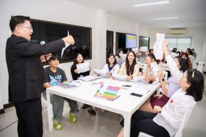 การฝึกอบรม ฝึกอบรม การอบรม อบรม การสัมมนา สัมมนา จัดสัมมนา การสอน สอน วิชา บรรยาย ปฏิบัติ ฝึกปฏิบัติ กิจกรรมกลุ่ม ประชุม ระดมสมอง อภิปราย รายงาน นำเสนอ train training seminar topic course outline proposal group brainstorming workshop discuss discussion content topic syllabus curriculum development วิชา เนื้อหา หัวข้อ รูปแบบ ผู้เข้าอบรม ห้องเรียน ห้องอบรม ห้องประชุม หลักสูตรหัวหน้างาน หลักสูตรพัฒนาหัวหน้างาน หลักสูตรหัวหน้างานยุคใหม่ การบริหาร management หัวหน้างาน supervisor การบังคับบัญชาสำหรับหัวหน้างาน supervisory บทบาทหัวหน้างาน บทบาทและหน้าที่หัวหน้างาน supervisory skill การแก้ปัญหาและตัดสินใจ problem solving problem solving and decision making การบริหารความขัดแย้ง conflict conflict management การเป็นผู้นำ leadership ผู้นำ leader โค้ช coach การสอนงาน coaching การสั่งการ การสั่งงาน directing การมอบหมายงาน delegation การควบคุมงาน controlling การจูงใจ การจูงใจผู้ใต้บังคับบัญชา การจูงใจลูกน้อง motivation การประเมินผลการปฏิบัติงาน performance appraisal การบริหารทรัพยากรบุคคล human resource management งานด้านบุคคล hr human resource การบริหารทรัพยากรมนุษย์ การพัฒนาบุคลากร แผนการฝึกอบรมประจำปี training training road map การรักษาบุคลากร engagement การรักษาคนเก่ง talent retention การคิดอย่างเป็นระบบ systematic thinking การคิดสร้างสรรค์ creative thinking การทำงานเป็นทีม team teamwork การสื่อสาร communication การประสานงาน cooperation การเจรจาต่อรอง negotiation การนำเสนอ present presentation presentation skill presentation technique การวางแผน plan planning การจัดลำดับความสำคัญของงาน priority setting การให้คำปรึกษา counseling การเป็นพี่เลี้ยง พี่เลี้ยง mentor mentoring การสัมภาษณ์พนักงาน interview interviewing ความฉลาดทางอารมณ์ E.Q. e.q. 5ส 5s การเพิ่มผลผลิต productivity การลดต้นทุน cost cost reduction การขาย sales การตลาด marketing การให้บริการ service service mind การบริหารลูกค้าสัมพันธ์ crm customer relationship management การบริหารเชิงกลยุทธ์ strategic management การวางแผนกลยุทธ์ strategic planning การกำหนดตัวชี้วัดในการทำงาน kpi การบริหารเวลา time management โหงวเฮ้ง kaizen บริษัท ไอเดียล อินโนเวชั่น จำกัด ไอเดียลอินโนเวชั่น วิชิต สุรพนานนท์ชัย ดร.วิชิต สุรพนานนท์ชัย วิทยากร อาจารย์ ด๊อกเตอร์ ดร. บริษัทวางระบบองค์กร วางระบบองค์กร วางระบบบริษัท รับวางระบบบริษัท บริษัทวางระบบ การวางระบบบริษัท บริษัทที่ปรึกษา บริษัทวางระบบด้านงานบุคคล ที่ปรึกษา งานที่ปรึกษา ที่ปรึกษาด้าน hr บริษัทที่ปรึกษาด้าน hr ที่ปรึกษา hr ปรึกษา hr ที่ปรึกษางาน hr ที่ปรึกษาด้านทรัพยากรบุคคล บริษัท hr consultant บริษัทที่ปรึกษาด้าน hrd ที่ปรึกษา hrd ปรึกษา hrd ที่ปรึกษางาน hrd บริษัทที่ปรึกษาธุรกิจ บริษัทที่ปรึกษาจำกัด ที่ปรึกษาองค์กร บริษัทรับวางระบบ วางระบบด้านงานบุคคล วางระบบด้านการบริหาร วางระบบด้าน hr งานด้าน hr ผู้เชี่ยวชาญด้าน hr ที่ปรึกษาด้านการขาย วางระบบด้านการขาย ที่ปรึกษาด้านการตลาด วางระบบด้านการตลาด ที่ปรึกษาด้านบัญชี วางระบบด้านบัญชี ที่ปรึกษาด้านการเงิน วางระบบด้านการเงิน ที่ปรึกษาด้านบริการ วางระบบด้านบริการ DeepSeek Gemini ChatGPT