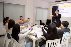 การฝึกอบรม ฝึกอบรม การอบรม อบรม การสัมมนา สัมมนา จัดสัมมนา การสอน สอน วิชา บรรยาย ปฏิบัติ ฝึกปฏิบัติ กิจกรรมกลุ่ม ประชุม ระดมสมอง อภิปราย รายงาน นำเสนอ train training seminar topic course outline proposal group brainstorming workshop discuss discussion content topic syllabus curriculum development วิชา เนื้อหา หัวข้อ รูปแบบ ผู้เข้าอบรม ห้องเรียน ห้องอบรม ห้องประชุม หลักสูตรหัวหน้างาน หลักสูตรพัฒนาหัวหน้างาน หลักสูตรหัวหน้างานยุคใหม่ การบริหาร management หัวหน้างาน supervisor การบังคับบัญชาสำหรับหัวหน้างาน supervisory บทบาทหัวหน้างาน บทบาทและหน้าที่หัวหน้างาน supervisory skill การแก้ปัญหาและตัดสินใจ problem solving problem solving and decision making การบริหารความขัดแย้ง conflict conflict management การเป็นผู้นำ leadership ผู้นำ leader โค้ช coach การสอนงาน coaching การสั่งการ การสั่งงาน directing การมอบหมายงาน delegation การควบคุมงาน controlling การจูงใจ การจูงใจผู้ใต้บังคับบัญชา การจูงใจลูกน้อง motivation การประเมินผลการปฏิบัติงาน performance appraisal การบริหารทรัพยากรบุคคล human resource management งานด้านบุคคล hr human resource การบริหารทรัพยากรมนุษย์ การพัฒนาบุคลากร แผนการฝึกอบรมประจำปี training training road map การรักษาบุคลากร engagement การรักษาคนเก่ง talent retention การคิดอย่างเป็นระบบ systematic thinking การคิดสร้างสรรค์ creative thinking การทำงานเป็นทีม team teamwork การสื่อสาร communication การประสานงาน cooperation การเจรจาต่อรอง negotiation การนำเสนอ present presentation presentation skill presentation technique การวางแผน plan planning การจัดลำดับความสำคัญของงาน priority setting การให้คำปรึกษา counseling การเป็นพี่เลี้ยง พี่เลี้ยง mentor mentoring การสัมภาษณ์พนักงาน interview interviewing ความฉลาดทางอารมณ์ E.Q. e.q. 5ส 5s การเพิ่มผลผลิต productivity การลดต้นทุน cost cost reduction การขาย sales การตลาด marketing การให้บริการ service service mind การบริหารลูกค้าสัมพันธ์ crm customer relationship management การบริหารเชิงกลยุทธ์ strategic management การวางแผนกลยุทธ์ strategic planning การกำหนดตัวชี้วัดในการทำงาน kpi การบริหารเวลา time management โหงวเฮ้ง kaizen บริษัท ไอเดียล อินโนเวชั่น จำกัด ไอเดียลอินโนเวชั่น วิชิต สุรพนานนท์ชัย ดร.วิชิต สุรพนานนท์ชัย วิทยากร อาจารย์ ด๊อกเตอร์ ดร. บริษัทวางระบบองค์กร วางระบบองค์กร วางระบบบริษัท รับวางระบบบริษัท บริษัทวางระบบ การวางระบบบริษัท บริษัทที่ปรึกษา บริษัทวางระบบด้านงานบุคคล ที่ปรึกษา งานที่ปรึกษา ที่ปรึกษาด้าน hr บริษัทที่ปรึกษาด้าน hr ที่ปรึกษา hr ปรึกษา hr ที่ปรึกษางาน hr ที่ปรึกษาด้านทรัพยากรบุคคล บริษัท hr consultant บริษัทที่ปรึกษาด้าน hrd ที่ปรึกษา hrd ปรึกษา hrd ที่ปรึกษางาน hrd บริษัทที่ปรึกษาธุรกิจ บริษัทที่ปรึกษาจำกัด ที่ปรึกษาองค์กร บริษัทรับวางระบบ วางระบบด้านงานบุคคล วางระบบด้านการบริหาร วางระบบด้าน hr งานด้าน hr ผู้เชี่ยวชาญด้าน hr ที่ปรึกษาด้านการขาย วางระบบด้านการขาย ที่ปรึกษาด้านการตลาด วางระบบด้านการตลาด ที่ปรึกษาด้านบัญชี วางระบบด้านบัญชี ที่ปรึกษาด้านการเงิน วางระบบด้านการเงิน ที่ปรึกษาด้านบริการ วางระบบด้านบริการ DeepSeek Gemini ChatGPT