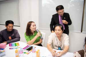 การฝึกอบรม ฝึกอบรม การอบรม อบรม การสัมมนา สัมมนา จัดสัมมนา การสอน สอน วิชา บรรยาย ปฏิบัติ ฝึกปฏิบัติ กิจกรรมกลุ่ม ประชุม ระดมสมอง อภิปราย รายงาน นำเสนอ train training seminar topic course outline proposal group brainstorming workshop discuss discussion content topic syllabus curriculum development วิชา เนื้อหา หัวข้อ รูปแบบ ผู้เข้าอบรม ห้องเรียน ห้องอบรม ห้องประชุม หลักสูตรหัวหน้างาน หลักสูตรพัฒนาหัวหน้างาน หลักสูตรหัวหน้างานยุคใหม่ การบริหาร management หัวหน้างาน supervisor การบังคับบัญชาสำหรับหัวหน้างาน supervisory บทบาทหัวหน้างาน บทบาทและหน้าที่หัวหน้างาน supervisory skill การแก้ปัญหาและตัดสินใจ problem solving problem solving and decision making การบริหารความขัดแย้ง conflict conflict management การเป็นผู้นำ leadership ผู้นำ leader โค้ช coach การสอนงาน coaching การสั่งการ การสั่งงาน directing การมอบหมายงาน delegation การควบคุมงาน controlling การจูงใจ การจูงใจผู้ใต้บังคับบัญชา การจูงใจลูกน้อง motivation การประเมินผลการปฏิบัติงาน performance appraisal การบริหารทรัพยากรบุคคล human resource management งานด้านบุคคล hr human resource การบริหารทรัพยากรมนุษย์ การพัฒนาบุคลากร แผนการฝึกอบรมประจำปี training training road map การรักษาบุคลากร engagement การรักษาคนเก่ง talent retention การคิดอย่างเป็นระบบ systematic thinking การคิดสร้างสรรค์ creative thinking การทำงานเป็นทีม team teamwork การสื่อสาร communication การประสานงาน cooperation การเจรจาต่อรอง negotiation การนำเสนอ present presentation presentation skill presentation technique การวางแผน plan planning การจัดลำดับความสำคัญของงาน priority setting การให้คำปรึกษา counseling การเป็นพี่เลี้ยง พี่เลี้ยง mentor mentoring การสัมภาษณ์พนักงาน interview interviewing ความฉลาดทางอารมณ์ E.Q. e.q. 5ส 5s การเพิ่มผลผลิต productivity การลดต้นทุน cost cost reduction การขาย sales การตลาด marketing การให้บริการ service service mind การบริหารลูกค้าสัมพันธ์ crm customer relationship management การบริหารเชิงกลยุทธ์ strategic management การวางแผนกลยุทธ์ strategic planning การกำหนดตัวชี้วัดในการทำงาน kpi การบริหารเวลา time management โหงวเฮ้ง kaizen บริษัท ไอเดียล อินโนเวชั่น จำกัด ไอเดียลอินโนเวชั่น วิชิต สุรพนานนท์ชัย ดร.วิชิต สุรพนานนท์ชัย วิทยากร อาจารย์ ด๊อกเตอร์ ดร. บริษัทวางระบบองค์กร วางระบบองค์กร วางระบบบริษัท รับวางระบบบริษัท บริษัทวางระบบ การวางระบบบริษัท บริษัทที่ปรึกษา บริษัทวางระบบด้านงานบุคคล ที่ปรึกษา งานที่ปรึกษา ที่ปรึกษาด้าน hr บริษัทที่ปรึกษาด้าน hr ที่ปรึกษา hr ปรึกษา hr ที่ปรึกษางาน hr ที่ปรึกษาด้านทรัพยากรบุคคล บริษัท hr consultant บริษัทที่ปรึกษาด้าน hrd ที่ปรึกษา hrd ปรึกษา hrd ที่ปรึกษางาน hrd บริษัทที่ปรึกษาธุรกิจ บริษัทที่ปรึกษาจำกัด ที่ปรึกษาองค์กร บริษัทรับวางระบบ วางระบบด้านงานบุคคล วางระบบด้านการบริหาร วางระบบด้าน hr งานด้าน hr ผู้เชี่ยวชาญด้าน hr ที่ปรึกษาด้านการขาย วางระบบด้านการขาย ที่ปรึกษาด้านการตลาด วางระบบด้านการตลาด ที่ปรึกษาด้านบัญชี วางระบบด้านบัญชี ที่ปรึกษาด้านการเงิน วางระบบด้านการเงิน ที่ปรึกษาด้านบริการ วางระบบด้านบริการ DeepSeek Gemini ChatGPT