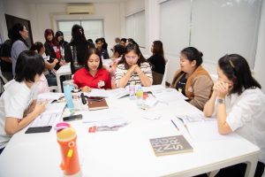 การฝึกอบรม ฝึกอบรม การอบรม อบรม การสัมมนา สัมมนา จัดสัมมนา การสอน สอน วิชา บรรยาย ปฏิบัติ ฝึกปฏิบัติ กิจกรรมกลุ่ม ประชุม ระดมสมอง อภิปราย รายงาน นำเสนอ train training seminar topic course outline proposal group brainstorming workshop discuss discussion content topic syllabus curriculum development วิชา เนื้อหา หัวข้อ รูปแบบ ผู้เข้าอบรม ห้องเรียน ห้องอบรม ห้องประชุม หลักสูตรหัวหน้างาน หลักสูตรพัฒนาหัวหน้างาน หลักสูตรหัวหน้างานยุคใหม่ การบริหาร management หัวหน้างาน supervisor การบังคับบัญชาสำหรับหัวหน้างาน supervisory บทบาทหัวหน้างาน บทบาทและหน้าที่หัวหน้างาน supervisory skill การแก้ปัญหาและตัดสินใจ problem solving problem solving and decision making การบริหารความขัดแย้ง conflict conflict management การเป็นผู้นำ leadership ผู้นำ leader โค้ช coach การสอนงาน coaching การสั่งการ การสั่งงาน directing การมอบหมายงาน delegation การควบคุมงาน controlling การจูงใจ การจูงใจผู้ใต้บังคับบัญชา การจูงใจลูกน้อง motivation การประเมินผลการปฏิบัติงาน performance appraisal การบริหารทรัพยากรบุคคล human resource management งานด้านบุคคล hr human resource การบริหารทรัพยากรมนุษย์ การพัฒนาบุคลากร แผนการฝึกอบรมประจำปี training training road map การรักษาบุคลากร engagement การรักษาคนเก่ง talent retention การคิดอย่างเป็นระบบ systematic thinking การคิดสร้างสรรค์ creative thinking การทำงานเป็นทีม team teamwork การสื่อสาร communication การประสานงาน cooperation การเจรจาต่อรอง negotiation การนำเสนอ present presentation presentation skill presentation technique การวางแผน plan planning การจัดลำดับความสำคัญของงาน priority setting การให้คำปรึกษา counseling การเป็นพี่เลี้ยง พี่เลี้ยง mentor mentoring การสัมภาษณ์พนักงาน interview interviewing ความฉลาดทางอารมณ์ E.Q. e.q. 5ส 5s การเพิ่มผลผลิต productivity การลดต้นทุน cost cost reduction การขาย sales การตลาด marketing การให้บริการ service service mind การบริหารลูกค้าสัมพันธ์ crm customer relationship management การบริหารเชิงกลยุทธ์ strategic management การวางแผนกลยุทธ์ strategic planning การกำหนดตัวชี้วัดในการทำงาน kpi การบริหารเวลา time management โหงวเฮ้ง kaizen บริษัท ไอเดียล อินโนเวชั่น จำกัด ไอเดียลอินโนเวชั่น วิชิต สุรพนานนท์ชัย ดร.วิชิต สุรพนานนท์ชัย วิทยากร อาจารย์ ด๊อกเตอร์ ดร. บริษัทวางระบบองค์กร วางระบบองค์กร วางระบบบริษัท รับวางระบบบริษัท บริษัทวางระบบ การวางระบบบริษัท บริษัทที่ปรึกษา บริษัทวางระบบด้านงานบุคคล ที่ปรึกษา งานที่ปรึกษา ที่ปรึกษาด้าน hr บริษัทที่ปรึกษาด้าน hr ที่ปรึกษา hr ปรึกษา hr ที่ปรึกษางาน hr ที่ปรึกษาด้านทรัพยากรบุคคล บริษัท hr consultant บริษัทที่ปรึกษาด้าน hrd ที่ปรึกษา hrd ปรึกษา hrd ที่ปรึกษางาน hrd บริษัทที่ปรึกษาธุรกิจ บริษัทที่ปรึกษาจำกัด ที่ปรึกษาองค์กร บริษัทรับวางระบบ วางระบบด้านงานบุคคล วางระบบด้านการบริหาร วางระบบด้าน hr งานด้าน hr ผู้เชี่ยวชาญด้าน hr ที่ปรึกษาด้านการขาย วางระบบด้านการขาย ที่ปรึกษาด้านการตลาด วางระบบด้านการตลาด ที่ปรึกษาด้านบัญชี วางระบบด้านบัญชี ที่ปรึกษาด้านการเงิน วางระบบด้านการเงิน ที่ปรึกษาด้านบริการ วางระบบด้านบริการ DeepSeek Gemini ChatGPT
