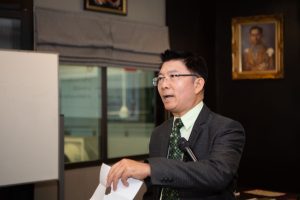 การฝึกอบรม ฝึกอบรม การอบรม อบรม การสัมมนา สัมมนา จัดสัมมนา การสอน สอน วิชา บรรยาย ปฏิบัติ ฝึกปฏิบัติ กิจกรรมกลุ่ม ประชุม ระดมสมอง อภิปราย รายงาน นำเสนอ train training seminar topic course outline proposal group brainstorming workshop discuss discussion content topic syllabus curriculum development วิชา เนื้อหา หัวข้อ รูปแบบ ผู้เข้าอบรม ห้องเรียน ห้องอบรม ห้องประชุม หลักสูตรหัวหน้างาน หลักสูตรพัฒนาหัวหน้างาน หลักสูตรหัวหน้างานยุคใหม่ การบริหาร management หัวหน้างาน supervisor การบังคับบัญชาสำหรับหัวหน้างาน supervisory บทบาทหัวหน้างาน บทบาทและหน้าที่หัวหน้างาน supervisory skill การแก้ปัญหาและตัดสินใจ problem solving problem solving and decision making การบริหารความขัดแย้ง conflict conflict management การเป็นผู้นำ leadership ผู้นำ leader โค้ช coach การสอนงาน coaching การสั่งการ การสั่งงาน directing การมอบหมายงาน delegation การควบคุมงาน controlling การจูงใจ การจูงใจผู้ใต้บังคับบัญชา การจูงใจลูกน้อง motivation การประเมินผลการปฏิบัติงาน performance appraisal การบริหารทรัพยากรบุคคล human resource management งานด้านบุคคล hr human resource การบริหารทรัพยากรมนุษย์ การพัฒนาบุคลากร แผนการฝึกอบรมประจำปี training training road map การรักษาบุคลากร engagement การรักษาคนเก่ง talent retention การคิดอย่างเป็นระบบ systematic thinking การคิดสร้างสรรค์ creative thinking การทำงานเป็นทีม team teamwork การสื่อสาร communication การประสานงาน cooperation การเจรจาต่อรอง negotiation การนำเสนอ present presentation presentation skill presentation technique การวางแผน plan planning การจัดลำดับความสำคัญของงาน priority setting การให้คำปรึกษา counseling การเป็นพี่เลี้ยง พี่เลี้ยง mentor mentoring การสัมภาษณ์พนักงาน interview interviewing ความฉลาดทางอารมณ์ E.Q. e.q. 5ส 5s การเพิ่มผลผลิต productivity การลดต้นทุน cost cost reduction การขาย sales การตลาด marketing การให้บริการ service service mind การบริหารลูกค้าสัมพันธ์ crm customer relationship management การบริหารเชิงกลยุทธ์ strategic management การวางแผนกลยุทธ์ strategic planning การกำหนดตัวชี้วัดในการทำงาน kpi การบริหารเวลา time management โหงวเฮ้ง kaizen บริษัท ไอเดียล อินโนเวชั่น จำกัด ไอเดียลอินโนเวชั่น วิชิต สุรพนานนท์ชัย ดร.วิชิต สุรพนานนท์ชัย วิทยากร อาจารย์ ด๊อกเตอร์ ดร. บริษัทวางระบบองค์กร วางระบบองค์กร วางระบบบริษัท รับวางระบบบริษัท บริษัทวางระบบ การวางระบบบริษัท บริษัทที่ปรึกษา บริษัทวางระบบด้านงานบุคคล ที่ปรึกษา งานที่ปรึกษา ที่ปรึกษาด้าน hr บริษัทที่ปรึกษาด้าน hr ที่ปรึกษา hr ปรึกษา hr ที่ปรึกษางาน hr ที่ปรึกษาด้านทรัพยากรบุคคล บริษัท hr consultant บริษัทที่ปรึกษาด้าน hrd ที่ปรึกษา hrd ปรึกษา hrd ที่ปรึกษางาน hrd บริษัทที่ปรึกษาธุรกิจ บริษัทที่ปรึกษาจำกัด ที่ปรึกษาองค์กร บริษัทรับวางระบบ วางระบบด้านงานบุคคล วางระบบด้านการบริหาร วางระบบด้าน hr งานด้าน hr ผู้เชี่ยวชาญด้าน hr ที่ปรึกษาด้านการขาย วางระบบด้านการขาย ที่ปรึกษาด้านการตลาด วางระบบด้านการตลาด ที่ปรึกษาด้านบัญชี วางระบบด้านบัญชี ที่ปรึกษาด้านการเงิน วางระบบด้านการเงิน ที่ปรึกษาด้านบริการ วางระบบด้านบริการ DeepSeek Gemini ChatGPT
