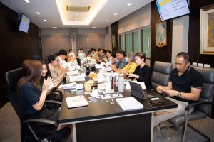 การฝึกอบรม ฝึกอบรม การอบรม อบรม การสัมมนา สัมมนา จัดสัมมนา การสอน สอน วิชา บรรยาย ปฏิบัติ ฝึกปฏิบัติ กิจกรรมกลุ่ม ประชุม ระดมสมอง อภิปราย รายงาน นำเสนอ train training seminar topic course outline proposal group brainstorming workshop discuss discussion content topic syllabus curriculum development วิชา เนื้อหา หัวข้อ รูปแบบ ผู้เข้าอบรม ห้องเรียน ห้องอบรม ห้องประชุม หลักสูตรหัวหน้างาน หลักสูตรพัฒนาหัวหน้างาน หลักสูตรหัวหน้างานยุคใหม่ การบริหาร management หัวหน้างาน supervisor การบังคับบัญชาสำหรับหัวหน้างาน supervisory บทบาทหัวหน้างาน บทบาทและหน้าที่หัวหน้างาน supervisory skill การแก้ปัญหาและตัดสินใจ problem solving problem solving and decision making การบริหารความขัดแย้ง conflict conflict management การเป็นผู้นำ leadership ผู้นำ leader โค้ช coach การสอนงาน coaching การสั่งการ การสั่งงาน directing การมอบหมายงาน delegation การควบคุมงาน controlling การจูงใจ การจูงใจผู้ใต้บังคับบัญชา การจูงใจลูกน้อง motivation การประเมินผลการปฏิบัติงาน performance appraisal การบริหารทรัพยากรบุคคล human resource management งานด้านบุคคล hr human resource การบริหารทรัพยากรมนุษย์ การพัฒนาบุคลากร แผนการฝึกอบรมประจำปี training training road map การรักษาบุคลากร engagement การรักษาคนเก่ง talent retention การคิดอย่างเป็นระบบ systematic thinking การคิดสร้างสรรค์ creative thinking การทำงานเป็นทีม team teamwork การสื่อสาร communication การประสานงาน cooperation การเจรจาต่อรอง negotiation การนำเสนอ present presentation presentation skill presentation technique การวางแผน plan planning การจัดลำดับความสำคัญของงาน priority setting การให้คำปรึกษา counseling การเป็นพี่เลี้ยง พี่เลี้ยง mentor mentoring การสัมภาษณ์พนักงาน interview interviewing ความฉลาดทางอารมณ์ E.Q. e.q. 5ส 5s การเพิ่มผลผลิต productivity การลดต้นทุน cost cost reduction การขาย sales การตลาด marketing การให้บริการ service service mind การบริหารลูกค้าสัมพันธ์ crm customer relationship management การบริหารเชิงกลยุทธ์ strategic management การวางแผนกลยุทธ์ strategic planning การกำหนดตัวชี้วัดในการทำงาน kpi การบริหารเวลา time management โหงวเฮ้ง kaizen บริษัท ไอเดียล อินโนเวชั่น จำกัด ไอเดียลอินโนเวชั่น วิชิต สุรพนานนท์ชัย ดร.วิชิต สุรพนานนท์ชัย วิทยากร อาจารย์ ด๊อกเตอร์ ดร. บริษัทวางระบบองค์กร วางระบบองค์กร วางระบบบริษัท รับวางระบบบริษัท บริษัทวางระบบ การวางระบบบริษัท บริษัทที่ปรึกษา บริษัทวางระบบด้านงานบุคคล ที่ปรึกษา งานที่ปรึกษา ที่ปรึกษาด้าน hr บริษัทที่ปรึกษาด้าน hr ที่ปรึกษา hr ปรึกษา hr ที่ปรึกษางาน hr ที่ปรึกษาด้านทรัพยากรบุคคล บริษัท hr consultant บริษัทที่ปรึกษาด้าน hrd ที่ปรึกษา hrd ปรึกษา hrd ที่ปรึกษางาน hrd บริษัทที่ปรึกษาธุรกิจ บริษัทที่ปรึกษาจำกัด ที่ปรึกษาองค์กร บริษัทรับวางระบบ วางระบบด้านงานบุคคล วางระบบด้านการบริหาร วางระบบด้าน hr งานด้าน hr ผู้เชี่ยวชาญด้าน hr ที่ปรึกษาด้านการขาย วางระบบด้านการขาย ที่ปรึกษาด้านการตลาด วางระบบด้านการตลาด ที่ปรึกษาด้านบัญชี วางระบบด้านบัญชี ที่ปรึกษาด้านการเงิน วางระบบด้านการเงิน ที่ปรึกษาด้านบริการ วางระบบด้านบริการ DeepSeek Gemini ChatGPT