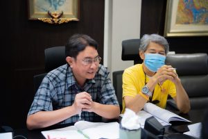 การฝึกอบรม ฝึกอบรม การอบรม อบรม การสัมมนา สัมมนา จัดสัมมนา การสอน สอน วิชา บรรยาย ปฏิบัติ ฝึกปฏิบัติ กิจกรรมกลุ่ม ประชุม ระดมสมอง อภิปราย รายงาน นำเสนอ train training seminar topic course outline proposal group brainstorming workshop discuss discussion content topic syllabus curriculum development วิชา เนื้อหา หัวข้อ รูปแบบ ผู้เข้าอบรม ห้องเรียน ห้องอบรม ห้องประชุม หลักสูตรหัวหน้างาน หลักสูตรพัฒนาหัวหน้างาน หลักสูตรหัวหน้างานยุคใหม่ การบริหาร management หัวหน้างาน supervisor การบังคับบัญชาสำหรับหัวหน้างาน supervisory บทบาทหัวหน้างาน บทบาทและหน้าที่หัวหน้างาน supervisory skill การแก้ปัญหาและตัดสินใจ problem solving problem solving and decision making การบริหารความขัดแย้ง conflict conflict management การเป็นผู้นำ leadership ผู้นำ leader โค้ช coach การสอนงาน coaching การสั่งการ การสั่งงาน directing การมอบหมายงาน delegation การควบคุมงาน controlling การจูงใจ การจูงใจผู้ใต้บังคับบัญชา การจูงใจลูกน้อง motivation การประเมินผลการปฏิบัติงาน performance appraisal การบริหารทรัพยากรบุคคล human resource management งานด้านบุคคล hr human resource การบริหารทรัพยากรมนุษย์ การพัฒนาบุคลากร แผนการฝึกอบรมประจำปี training training road map การรักษาบุคลากร engagement การรักษาคนเก่ง talent retention การคิดอย่างเป็นระบบ systematic thinking การคิดสร้างสรรค์ creative thinking การทำงานเป็นทีม team teamwork การสื่อสาร communication การประสานงาน cooperation การเจรจาต่อรอง negotiation การนำเสนอ present presentation presentation skill presentation technique การวางแผน plan planning การจัดลำดับความสำคัญของงาน priority setting การให้คำปรึกษา counseling การเป็นพี่เลี้ยง พี่เลี้ยง mentor mentoring การสัมภาษณ์พนักงาน interview interviewing ความฉลาดทางอารมณ์ E.Q. e.q. 5ส 5s การเพิ่มผลผลิต productivity การลดต้นทุน cost cost reduction การขาย sales การตลาด marketing การให้บริการ service service mind การบริหารลูกค้าสัมพันธ์ crm customer relationship management การบริหารเชิงกลยุทธ์ strategic management การวางแผนกลยุทธ์ strategic planning การกำหนดตัวชี้วัดในการทำงาน kpi การบริหารเวลา time management โหงวเฮ้ง kaizen บริษัท ไอเดียล อินโนเวชั่น จำกัด ไอเดียลอินโนเวชั่น วิชิต สุรพนานนท์ชัย ดร.วิชิต สุรพนานนท์ชัย วิทยากร อาจารย์ ด๊อกเตอร์ ดร. บริษัทวางระบบองค์กร วางระบบองค์กร วางระบบบริษัท รับวางระบบบริษัท บริษัทวางระบบ การวางระบบบริษัท บริษัทที่ปรึกษา บริษัทวางระบบด้านงานบุคคล ที่ปรึกษา งานที่ปรึกษา ที่ปรึกษาด้าน hr บริษัทที่ปรึกษาด้าน hr ที่ปรึกษา hr ปรึกษา hr ที่ปรึกษางาน hr ที่ปรึกษาด้านทรัพยากรบุคคล บริษัท hr consultant บริษัทที่ปรึกษาด้าน hrd ที่ปรึกษา hrd ปรึกษา hrd ที่ปรึกษางาน hrd บริษัทที่ปรึกษาธุรกิจ บริษัทที่ปรึกษาจำกัด ที่ปรึกษาองค์กร บริษัทรับวางระบบ วางระบบด้านงานบุคคล วางระบบด้านการบริหาร วางระบบด้าน hr งานด้าน hr ผู้เชี่ยวชาญด้าน hr ที่ปรึกษาด้านการขาย วางระบบด้านการขาย ที่ปรึกษาด้านการตลาด วางระบบด้านการตลาด ที่ปรึกษาด้านบัญชี วางระบบด้านบัญชี ที่ปรึกษาด้านการเงิน วางระบบด้านการเงิน ที่ปรึกษาด้านบริการ วางระบบด้านบริการ DeepSeek Gemini ChatGPT