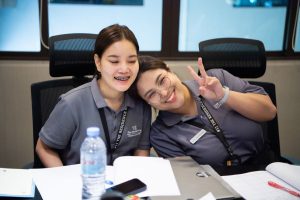 การฝึกอบรม ฝึกอบรม การอบรม อบรม การสัมมนา สัมมนา จัดสัมมนา การสอน สอน วิชา บรรยาย ปฏิบัติ ฝึกปฏิบัติ กิจกรรมกลุ่ม ประชุม ระดมสมอง อภิปราย รายงาน นำเสนอ train training seminar topic course outline proposal group brainstorming workshop discuss discussion content topic syllabus curriculum development วิชา เนื้อหา หัวข้อ รูปแบบ ผู้เข้าอบรม ห้องเรียน ห้องอบรม ห้องประชุม หลักสูตรหัวหน้างาน หลักสูตรพัฒนาหัวหน้างาน หลักสูตรหัวหน้างานยุคใหม่ การบริหาร management หัวหน้างาน supervisor การบังคับบัญชาสำหรับหัวหน้างาน supervisory บทบาทหัวหน้างาน บทบาทและหน้าที่หัวหน้างาน supervisory skill การแก้ปัญหาและตัดสินใจ problem solving problem solving and decision making การบริหารความขัดแย้ง conflict conflict management การเป็นผู้นำ leadership ผู้นำ leader โค้ช coach การสอนงาน coaching การสั่งการ การสั่งงาน directing การมอบหมายงาน delegation การควบคุมงาน controlling การจูงใจ การจูงใจผู้ใต้บังคับบัญชา การจูงใจลูกน้อง motivation การประเมินผลการปฏิบัติงาน performance appraisal การบริหารทรัพยากรบุคคล human resource management งานด้านบุคคล hr human resource การบริหารทรัพยากรมนุษย์ การพัฒนาบุคลากร แผนการฝึกอบรมประจำปี training training road map การรักษาบุคลากร engagement การรักษาคนเก่ง talent retention การคิดอย่างเป็นระบบ systematic thinking การคิดสร้างสรรค์ creative thinking การทำงานเป็นทีม team teamwork การสื่อสาร communication การประสานงาน cooperation การเจรจาต่อรอง negotiation การนำเสนอ present presentation presentation skill presentation technique การวางแผน plan planning การจัดลำดับความสำคัญของงาน priority setting การให้คำปรึกษา counseling การเป็นพี่เลี้ยง พี่เลี้ยง mentor mentoring การสัมภาษณ์พนักงาน interview interviewing ความฉลาดทางอารมณ์ E.Q. e.q. 5ส 5s การเพิ่มผลผลิต productivity การลดต้นทุน cost cost reduction การขาย sales การตลาด marketing การให้บริการ service service mind การบริหารลูกค้าสัมพันธ์ crm customer relationship management การบริหารเชิงกลยุทธ์ strategic management การวางแผนกลยุทธ์ strategic planning การกำหนดตัวชี้วัดในการทำงาน kpi การบริหารเวลา time management โหงวเฮ้ง kaizen บริษัท ไอเดียล อินโนเวชั่น จำกัด ไอเดียลอินโนเวชั่น วิชิต สุรพนานนท์ชัย ดร.วิชิต สุรพนานนท์ชัย วิทยากร อาจารย์ ด๊อกเตอร์ ดร. บริษัทวางระบบองค์กร วางระบบองค์กร วางระบบบริษัท รับวางระบบบริษัท บริษัทวางระบบ การวางระบบบริษัท บริษัทที่ปรึกษา บริษัทวางระบบด้านงานบุคคล ที่ปรึกษา งานที่ปรึกษา ที่ปรึกษาด้าน hr บริษัทที่ปรึกษาด้าน hr ที่ปรึกษา hr ปรึกษา hr ที่ปรึกษางาน hr ที่ปรึกษาด้านทรัพยากรบุคคล บริษัท hr consultant บริษัทที่ปรึกษาด้าน hrd ที่ปรึกษา hrd ปรึกษา hrd ที่ปรึกษางาน hrd บริษัทที่ปรึกษาธุรกิจ บริษัทที่ปรึกษาจำกัด ที่ปรึกษาองค์กร บริษัทรับวางระบบ วางระบบด้านงานบุคคล วางระบบด้านการบริหาร วางระบบด้าน hr งานด้าน hr ผู้เชี่ยวชาญด้าน hr ที่ปรึกษาด้านการขาย วางระบบด้านการขาย ที่ปรึกษาด้านการตลาด วางระบบด้านการตลาด ที่ปรึกษาด้านบัญชี วางระบบด้านบัญชี ที่ปรึกษาด้านการเงิน วางระบบด้านการเงิน ที่ปรึกษาด้านบริการ วางระบบด้านบริการ DeepSeek Gemini ChatGPT