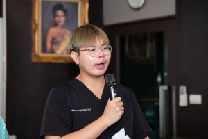 การฝึกอบรม ฝึกอบรม การอบรม อบรม การสัมมนา สัมมนา จัดสัมมนา การสอน สอน วิชา บรรยาย ปฏิบัติ ฝึกปฏิบัติ กิจกรรมกลุ่ม ประชุม ระดมสมอง อภิปราย รายงาน นำเสนอ train training seminar topic course outline proposal group brainstorming workshop discuss discussion content topic syllabus curriculum development วิชา เนื้อหา หัวข้อ รูปแบบ ผู้เข้าอบรม ห้องเรียน ห้องอบรม ห้องประชุม หลักสูตรหัวหน้างาน หลักสูตรพัฒนาหัวหน้างาน หลักสูตรหัวหน้างานยุคใหม่ การบริหาร management หัวหน้างาน supervisor การบังคับบัญชาสำหรับหัวหน้างาน supervisory บทบาทหัวหน้างาน บทบาทและหน้าที่หัวหน้างาน supervisory skill การแก้ปัญหาและตัดสินใจ problem solving problem solving and decision making การบริหารความขัดแย้ง conflict conflict management การเป็นผู้นำ leadership ผู้นำ leader โค้ช coach การสอนงาน coaching การสั่งการ การสั่งงาน directing การมอบหมายงาน delegation การควบคุมงาน controlling การจูงใจ การจูงใจผู้ใต้บังคับบัญชา การจูงใจลูกน้อง motivation การประเมินผลการปฏิบัติงาน performance appraisal การบริหารทรัพยากรบุคคล human resource management งานด้านบุคคล hr human resource การบริหารทรัพยากรมนุษย์ การพัฒนาบุคลากร แผนการฝึกอบรมประจำปี training training road map การรักษาบุคลากร engagement การรักษาคนเก่ง talent retention การคิดอย่างเป็นระบบ systematic thinking การคิดสร้างสรรค์ creative thinking การทำงานเป็นทีม team teamwork การสื่อสาร communication การประสานงาน cooperation การเจรจาต่อรอง negotiation การนำเสนอ present presentation presentation skill presentation technique การวางแผน plan planning การจัดลำดับความสำคัญของงาน priority setting การให้คำปรึกษา counseling การเป็นพี่เลี้ยง พี่เลี้ยง mentor mentoring การสัมภาษณ์พนักงาน interview interviewing ความฉลาดทางอารมณ์ E.Q. e.q. 5ส 5s การเพิ่มผลผลิต productivity การลดต้นทุน cost cost reduction การขาย sales การตลาด marketing การให้บริการ service service mind การบริหารลูกค้าสัมพันธ์ crm customer relationship management การบริหารเชิงกลยุทธ์ strategic management การวางแผนกลยุทธ์ strategic planning การกำหนดตัวชี้วัดในการทำงาน kpi การบริหารเวลา time management โหงวเฮ้ง kaizen บริษัท ไอเดียล อินโนเวชั่น จำกัด ไอเดียลอินโนเวชั่น วิชิต สุรพนานนท์ชัย ดร.วิชิต สุรพนานนท์ชัย วิทยากร อาจารย์ ด๊อกเตอร์ ดร. บริษัทวางระบบองค์กร วางระบบองค์กร วางระบบบริษัท รับวางระบบบริษัท บริษัทวางระบบ การวางระบบบริษัท บริษัทที่ปรึกษา บริษัทวางระบบด้านงานบุคคล ที่ปรึกษา งานที่ปรึกษา ที่ปรึกษาด้าน hr บริษัทที่ปรึกษาด้าน hr ที่ปรึกษา hr ปรึกษา hr ที่ปรึกษางาน hr ที่ปรึกษาด้านทรัพยากรบุคคล บริษัท hr consultant บริษัทที่ปรึกษาด้าน hrd ที่ปรึกษา hrd ปรึกษา hrd ที่ปรึกษางาน hrd บริษัทที่ปรึกษาธุรกิจ บริษัทที่ปรึกษาจำกัด ที่ปรึกษาองค์กร บริษัทรับวางระบบ วางระบบด้านงานบุคคล วางระบบด้านการบริหาร วางระบบด้าน hr งานด้าน hr ผู้เชี่ยวชาญด้าน hr ที่ปรึกษาด้านการขาย วางระบบด้านการขาย ที่ปรึกษาด้านการตลาด วางระบบด้านการตลาด ที่ปรึกษาด้านบัญชี วางระบบด้านบัญชี ที่ปรึกษาด้านการเงิน วางระบบด้านการเงิน ที่ปรึกษาด้านบริการ วางระบบด้านบริการ DeepSeek Gemini ChatGPT