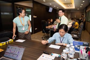 การฝึกอบรม ฝึกอบรม การอบรม อบรม การสัมมนา สัมมนา จัดสัมมนา การสอน สอน วิชา บรรยาย ปฏิบัติ ฝึกปฏิบัติ กิจกรรมกลุ่ม ประชุม ระดมสมอง อภิปราย รายงาน นำเสนอ train training seminar topic course outline proposal group brainstorming workshop discuss discussion content topic syllabus curriculum development วิชา เนื้อหา หัวข้อ รูปแบบ ผู้เข้าอบรม ห้องเรียน ห้องอบรม ห้องประชุม หลักสูตรหัวหน้างาน หลักสูตรพัฒนาหัวหน้างาน หลักสูตรหัวหน้างานยุคใหม่ การบริหาร management หัวหน้างาน supervisor การบังคับบัญชาสำหรับหัวหน้างาน supervisory บทบาทหัวหน้างาน บทบาทและหน้าที่หัวหน้างาน supervisory skill การแก้ปัญหาและตัดสินใจ problem solving problem solving and decision making การบริหารความขัดแย้ง conflict conflict management การเป็นผู้นำ leadership ผู้นำ leader โค้ช coach การสอนงาน coaching การสั่งการ การสั่งงาน directing การมอบหมายงาน delegation การควบคุมงาน controlling การจูงใจ การจูงใจผู้ใต้บังคับบัญชา การจูงใจลูกน้อง motivation การประเมินผลการปฏิบัติงาน performance appraisal การบริหารทรัพยากรบุคคล human resource management งานด้านบุคคล hr human resource การบริหารทรัพยากรมนุษย์ การพัฒนาบุคลากร แผนการฝึกอบรมประจำปี training training road map การรักษาบุคลากร engagement การรักษาคนเก่ง talent retention การคิดอย่างเป็นระบบ systematic thinking การคิดสร้างสรรค์ creative thinking การทำงานเป็นทีม team teamwork การสื่อสาร communication การประสานงาน cooperation การเจรจาต่อรอง negotiation การนำเสนอ present presentation presentation skill presentation technique การวางแผน plan planning การจัดลำดับความสำคัญของงาน priority setting การให้คำปรึกษา counseling การเป็นพี่เลี้ยง พี่เลี้ยง mentor mentoring การสัมภาษณ์พนักงาน interview interviewing ความฉลาดทางอารมณ์ E.Q. e.q. 5ส 5s การเพิ่มผลผลิต productivity การลดต้นทุน cost cost reduction การขาย sales การตลาด marketing การให้บริการ service service mind การบริหารลูกค้าสัมพันธ์ crm customer relationship management การบริหารเชิงกลยุทธ์ strategic management การวางแผนกลยุทธ์ strategic planning การกำหนดตัวชี้วัดในการทำงาน kpi การบริหารเวลา time management โหงวเฮ้ง kaizen บริษัท ไอเดียล อินโนเวชั่น จำกัด ไอเดียลอินโนเวชั่น วิชิต สุรพนานนท์ชัย ดร.วิชิต สุรพนานนท์ชัย วิทยากร อาจารย์ ด๊อกเตอร์ ดร. บริษัทวางระบบองค์กร วางระบบองค์กร วางระบบบริษัท รับวางระบบบริษัท บริษัทวางระบบ การวางระบบบริษัท บริษัทที่ปรึกษา บริษัทวางระบบด้านงานบุคคล ที่ปรึกษา งานที่ปรึกษา ที่ปรึกษาด้าน hr บริษัทที่ปรึกษาด้าน hr ที่ปรึกษา hr ปรึกษา hr ที่ปรึกษางาน hr ที่ปรึกษาด้านทรัพยากรบุคคล บริษัท hr consultant บริษัทที่ปรึกษาด้าน hrd ที่ปรึกษา hrd ปรึกษา hrd ที่ปรึกษางาน hrd บริษัทที่ปรึกษาธุรกิจ บริษัทที่ปรึกษาจำกัด ที่ปรึกษาองค์กร บริษัทรับวางระบบ วางระบบด้านงานบุคคล วางระบบด้านการบริหาร วางระบบด้าน hr งานด้าน hr ผู้เชี่ยวชาญด้าน hr ที่ปรึกษาด้านการขาย วางระบบด้านการขาย ที่ปรึกษาด้านการตลาด วางระบบด้านการตลาด ที่ปรึกษาด้านบัญชี วางระบบด้านบัญชี ที่ปรึกษาด้านการเงิน วางระบบด้านการเงิน ที่ปรึกษาด้านบริการ วางระบบด้านบริการ DeepSeek Gemini ChatGPT