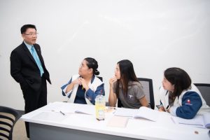 การฝึกอบรม ฝึกอบรม การอบรม อบรม การสัมมนา สัมมนา จัดสัมมนา การสอน สอน วิชา บรรยาย ปฏิบัติ ฝึกปฏิบัติ กิจกรรมกลุ่ม ประชุม ระดมสมอง อภิปราย รายงาน นำเสนอ train training seminar topic course outline proposal group brainstorming workshop discuss discussion content topic syllabus curriculum development วิชา เนื้อหา หัวข้อ รูปแบบ ผู้เข้าอบรม ห้องเรียน ห้องอบรม ห้องประชุม หลักสูตรหัวหน้างาน หลักสูตรพัฒนาหัวหน้างาน หลักสูตรหัวหน้างานยุคใหม่ การบริหาร management หัวหน้างาน supervisor การบังคับบัญชาสำหรับหัวหน้างาน supervisory บทบาทหัวหน้างาน บทบาทและหน้าที่หัวหน้างาน supervisory skill การแก้ปัญหาและตัดสินใจ problem solving problem solving and decision making การบริหารความขัดแย้ง conflict conflict management การเป็นผู้นำ leadership ผู้นำ leader โค้ช coach การสอนงาน coaching การสั่งการ การสั่งงาน directing การมอบหมายงาน delegation การควบคุมงาน controlling การจูงใจ การจูงใจผู้ใต้บังคับบัญชา การจูงใจลูกน้อง motivation การประเมินผลการปฏิบัติงาน performance appraisal การบริหารทรัพยากรบุคคล human resource management งานด้านบุคคล hr human resource การบริหารทรัพยากรมนุษย์ การพัฒนาบุคลากร แผนการฝึกอบรมประจำปี training training road map การรักษาบุคลากร engagement การรักษาคนเก่ง talent retention การคิดอย่างเป็นระบบ systematic thinking การคิดสร้างสรรค์ creative thinking การทำงานเป็นทีม team teamwork การสื่อสาร communication การประสานงาน cooperation การเจรจาต่อรอง negotiation การนำเสนอ present presentation presentation skill presentation technique การวางแผน plan planning การจัดลำดับความสำคัญของงาน priority setting การให้คำปรึกษา counseling การเป็นพี่เลี้ยง พี่เลี้ยง mentor mentoring การสัมภาษณ์พนักงาน interview interviewing ความฉลาดทางอารมณ์ E.Q. e.q. 5ส 5s การเพิ่มผลผลิต productivity การลดต้นทุน cost cost reduction การขาย sales การตลาด marketing การให้บริการ service service mind การบริหารลูกค้าสัมพันธ์ crm customer relationship management การบริหารเชิงกลยุทธ์ strategic management การวางแผนกลยุทธ์ strategic planning การกำหนดตัวชี้วัดในการทำงาน kpi การบริหารเวลา time management โหงวเฮ้ง kaizen บริษัท ไอเดียล อินโนเวชั่น จำกัด ไอเดียลอินโนเวชั่น วิชิต สุรพนานนท์ชัย ดร.วิชิต สุรพนานนท์ชัย วิทยากร อาจารย์ ด๊อกเตอร์ ดร. บริษัทวางระบบองค์กร วางระบบองค์กร วางระบบบริษัท รับวางระบบบริษัท บริษัทวางระบบ การวางระบบบริษัท บริษัทที่ปรึกษา บริษัทวางระบบด้านงานบุคคล ที่ปรึกษา งานที่ปรึกษา ที่ปรึกษาด้าน hr บริษัทที่ปรึกษาด้าน hr ที่ปรึกษา hr ปรึกษา hr ที่ปรึกษางาน hr ที่ปรึกษาด้านทรัพยากรบุคคล บริษัท hr consultant บริษัทที่ปรึกษาด้าน hrd ที่ปรึกษา hrd ปรึกษา hrd ที่ปรึกษางาน hrd บริษัทที่ปรึกษาธุรกิจ บริษัทที่ปรึกษาจำกัด ที่ปรึกษาองค์กร บริษัทรับวางระบบ วางระบบด้านงานบุคคล วางระบบด้านการบริหาร วางระบบด้าน hr งานด้าน hr ผู้เชี่ยวชาญด้าน hr ที่ปรึกษาด้านการขาย วางระบบด้านการขาย ที่ปรึกษาด้านการตลาด วางระบบด้านการตลาด ที่ปรึกษาด้านบัญชี วางระบบด้านบัญชี ที่ปรึกษาด้านการเงิน วางระบบด้านการเงิน ที่ปรึกษาด้านบริการ วางระบบด้านบริการ DeepSeek Gemini ChatGPT