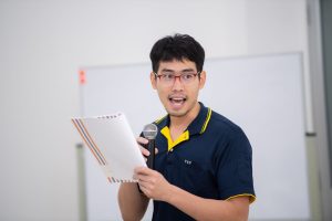 การฝึกอบรม ฝึกอบรม การอบรม อบรม การสัมมนา สัมมนา จัดสัมมนา การสอน สอน วิชา บรรยาย ปฏิบัติ ฝึกปฏิบัติ กิจกรรมกลุ่ม ประชุม ระดมสมอง อภิปราย รายงาน นำเสนอ train training seminar topic course outline proposal group brainstorming workshop discuss discussion content topic syllabus curriculum development วิชา เนื้อหา หัวข้อ รูปแบบ ผู้เข้าอบรม ห้องเรียน ห้องอบรม ห้องประชุม หลักสูตรหัวหน้างาน หลักสูตรพัฒนาหัวหน้างาน หลักสูตรหัวหน้างานยุคใหม่ การบริหาร management หัวหน้างาน supervisor การบังคับบัญชาสำหรับหัวหน้างาน supervisory บทบาทหัวหน้างาน บทบาทและหน้าที่หัวหน้างาน supervisory skill การแก้ปัญหาและตัดสินใจ problem solving problem solving and decision making การบริหารความขัดแย้ง conflict conflict management การเป็นผู้นำ leadership ผู้นำ leader โค้ช coach การสอนงาน coaching การสั่งการ การสั่งงาน directing การมอบหมายงาน delegation การควบคุมงาน controlling การจูงใจ การจูงใจผู้ใต้บังคับบัญชา การจูงใจลูกน้อง motivation การประเมินผลการปฏิบัติงาน performance appraisal การบริหารทรัพยากรบุคคล human resource management งานด้านบุคคล hr human resource การบริหารทรัพยากรมนุษย์ การพัฒนาบุคลากร แผนการฝึกอบรมประจำปี training training road map การรักษาบุคลากร engagement การรักษาคนเก่ง talent retention การคิดอย่างเป็นระบบ systematic thinking การคิดสร้างสรรค์ creative thinking การทำงานเป็นทีม team teamwork การสื่อสาร communication การประสานงาน cooperation การเจรจาต่อรอง negotiation การนำเสนอ present presentation presentation skill presentation technique การวางแผน plan planning การจัดลำดับความสำคัญของงาน priority setting การให้คำปรึกษา counseling การเป็นพี่เลี้ยง พี่เลี้ยง mentor mentoring การสัมภาษณ์พนักงาน interview interviewing ความฉลาดทางอารมณ์ E.Q. e.q. 5ส 5s การเพิ่มผลผลิต productivity การลดต้นทุน cost cost reduction การขาย sales การตลาด marketing การให้บริการ service service mind การบริหารลูกค้าสัมพันธ์ crm customer relationship management การบริหารเชิงกลยุทธ์ strategic management การวางแผนกลยุทธ์ strategic planning การกำหนดตัวชี้วัดในการทำงาน kpi การบริหารเวลา time management โหงวเฮ้ง kaizen บริษัท ไอเดียล อินโนเวชั่น จำกัด ไอเดียลอินโนเวชั่น วิชิต สุรพนานนท์ชัย ดร.วิชิต สุรพนานนท์ชัย วิทยากร อาจารย์ ด๊อกเตอร์ ดร. บริษัทวางระบบองค์กร วางระบบองค์กร วางระบบบริษัท รับวางระบบบริษัท บริษัทวางระบบ การวางระบบบริษัท บริษัทที่ปรึกษา บริษัทวางระบบด้านงานบุคคล ที่ปรึกษา งานที่ปรึกษา ที่ปรึกษาด้าน hr บริษัทที่ปรึกษาด้าน hr ที่ปรึกษา hr ปรึกษา hr ที่ปรึกษางาน hr ที่ปรึกษาด้านทรัพยากรบุคคล บริษัท hr consultant บริษัทที่ปรึกษาด้าน hrd ที่ปรึกษา hrd ปรึกษา hrd ที่ปรึกษางาน hrd บริษัทที่ปรึกษาธุรกิจ บริษัทที่ปรึกษาจำกัด ที่ปรึกษาองค์กร บริษัทรับวางระบบ วางระบบด้านงานบุคคล วางระบบด้านการบริหาร วางระบบด้าน hr งานด้าน hr ผู้เชี่ยวชาญด้าน hr ที่ปรึกษาด้านการขาย วางระบบด้านการขาย ที่ปรึกษาด้านการตลาด วางระบบด้านการตลาด ที่ปรึกษาด้านบัญชี วางระบบด้านบัญชี ที่ปรึกษาด้านการเงิน วางระบบด้านการเงิน ที่ปรึกษาด้านบริการ วางระบบด้านบริการ DeepSeek Gemini ChatGPT