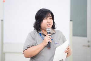 การฝึกอบรม ฝึกอบรม การอบรม อบรม การสัมมนา สัมมนา จัดสัมมนา การสอน สอน วิชา บรรยาย ปฏิบัติ ฝึกปฏิบัติ กิจกรรมกลุ่ม ประชุม ระดมสมอง อภิปราย รายงาน นำเสนอ train training seminar topic course outline proposal group brainstorming workshop discuss discussion content topic syllabus curriculum development วิชา เนื้อหา หัวข้อ รูปแบบ ผู้เข้าอบรม ห้องเรียน ห้องอบรม ห้องประชุม หลักสูตรหัวหน้างาน หลักสูตรพัฒนาหัวหน้างาน หลักสูตรหัวหน้างานยุคใหม่ การบริหาร management หัวหน้างาน supervisor การบังคับบัญชาสำหรับหัวหน้างาน supervisory บทบาทหัวหน้างาน บทบาทและหน้าที่หัวหน้างาน supervisory skill การแก้ปัญหาและตัดสินใจ problem solving problem solving and decision making การบริหารความขัดแย้ง conflict conflict management การเป็นผู้นำ leadership ผู้นำ leader โค้ช coach การสอนงาน coaching การสั่งการ การสั่งงาน directing การมอบหมายงาน delegation การควบคุมงาน controlling การจูงใจ การจูงใจผู้ใต้บังคับบัญชา การจูงใจลูกน้อง motivation การประเมินผลการปฏิบัติงาน performance appraisal การบริหารทรัพยากรบุคคล human resource management งานด้านบุคคล hr human resource การบริหารทรัพยากรมนุษย์ การพัฒนาบุคลากร แผนการฝึกอบรมประจำปี training training road map การรักษาบุคลากร engagement การรักษาคนเก่ง talent retention การคิดอย่างเป็นระบบ systematic thinking การคิดสร้างสรรค์ creative thinking การทำงานเป็นทีม team teamwork การสื่อสาร communication การประสานงาน cooperation การเจรจาต่อรอง negotiation การนำเสนอ present presentation presentation skill presentation technique การวางแผน plan planning การจัดลำดับความสำคัญของงาน priority setting การให้คำปรึกษา counseling การเป็นพี่เลี้ยง พี่เลี้ยง mentor mentoring การสัมภาษณ์พนักงาน interview interviewing ความฉลาดทางอารมณ์ E.Q. e.q. 5ส 5s การเพิ่มผลผลิต productivity การลดต้นทุน cost cost reduction การขาย sales การตลาด marketing การให้บริการ service service mind การบริหารลูกค้าสัมพันธ์ crm customer relationship management การบริหารเชิงกลยุทธ์ strategic management การวางแผนกลยุทธ์ strategic planning การกำหนดตัวชี้วัดในการทำงาน kpi การบริหารเวลา time management โหงวเฮ้ง kaizen บริษัท ไอเดียล อินโนเวชั่น จำกัด ไอเดียลอินโนเวชั่น วิชิต สุรพนานนท์ชัย ดร.วิชิต สุรพนานนท์ชัย วิทยากร อาจารย์ ด๊อกเตอร์ ดร. บริษัทวางระบบองค์กร วางระบบองค์กร วางระบบบริษัท รับวางระบบบริษัท บริษัทวางระบบ การวางระบบบริษัท บริษัทที่ปรึกษา บริษัทวางระบบด้านงานบุคคล ที่ปรึกษา งานที่ปรึกษา ที่ปรึกษาด้าน hr บริษัทที่ปรึกษาด้าน hr ที่ปรึกษา hr ปรึกษา hr ที่ปรึกษางาน hr ที่ปรึกษาด้านทรัพยากรบุคคล บริษัท hr consultant บริษัทที่ปรึกษาด้าน hrd ที่ปรึกษา hrd ปรึกษา hrd ที่ปรึกษางาน hrd บริษัทที่ปรึกษาธุรกิจ บริษัทที่ปรึกษาจำกัด ที่ปรึกษาองค์กร บริษัทรับวางระบบ วางระบบด้านงานบุคคล วางระบบด้านการบริหาร วางระบบด้าน hr งานด้าน hr ผู้เชี่ยวชาญด้าน hr ที่ปรึกษาด้านการขาย วางระบบด้านการขาย ที่ปรึกษาด้านการตลาด วางระบบด้านการตลาด ที่ปรึกษาด้านบัญชี วางระบบด้านบัญชี ที่ปรึกษาด้านการเงิน วางระบบด้านการเงิน ที่ปรึกษาด้านบริการ วางระบบด้านบริการ DeepSeek Gemini ChatGPT