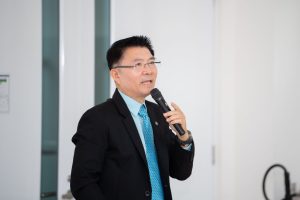 การฝึกอบรม ฝึกอบรม การอบรม อบรม การสัมมนา สัมมนา จัดสัมมนา การสอน สอน วิชา บรรยาย ปฏิบัติ ฝึกปฏิบัติ กิจกรรมกลุ่ม ประชุม ระดมสมอง อภิปราย รายงาน นำเสนอ train training seminar topic course outline proposal group brainstorming workshop discuss discussion content topic syllabus curriculum development วิชา เนื้อหา หัวข้อ รูปแบบ ผู้เข้าอบรม ห้องเรียน ห้องอบรม ห้องประชุม หลักสูตรหัวหน้างาน หลักสูตรพัฒนาหัวหน้างาน หลักสูตรหัวหน้างานยุคใหม่ การบริหาร management หัวหน้างาน supervisor การบังคับบัญชาสำหรับหัวหน้างาน supervisory บทบาทหัวหน้างาน บทบาทและหน้าที่หัวหน้างาน supervisory skill การแก้ปัญหาและตัดสินใจ problem solving problem solving and decision making การบริหารความขัดแย้ง conflict conflict management การเป็นผู้นำ leadership ผู้นำ leader โค้ช coach การสอนงาน coaching การสั่งการ การสั่งงาน directing การมอบหมายงาน delegation การควบคุมงาน controlling การจูงใจ การจูงใจผู้ใต้บังคับบัญชา การจูงใจลูกน้อง motivation การประเมินผลการปฏิบัติงาน performance appraisal การบริหารทรัพยากรบุคคล human resource management งานด้านบุคคล hr human resource การบริหารทรัพยากรมนุษย์ การพัฒนาบุคลากร แผนการฝึกอบรมประจำปี training training road map การรักษาบุคลากร engagement การรักษาคนเก่ง talent retention การคิดอย่างเป็นระบบ systematic thinking การคิดสร้างสรรค์ creative thinking การทำงานเป็นทีม team teamwork การสื่อสาร communication การประสานงาน cooperation การเจรจาต่อรอง negotiation การนำเสนอ present presentation presentation skill presentation technique การวางแผน plan planning การจัดลำดับความสำคัญของงาน priority setting การให้คำปรึกษา counseling การเป็นพี่เลี้ยง พี่เลี้ยง mentor mentoring การสัมภาษณ์พนักงาน interview interviewing ความฉลาดทางอารมณ์ E.Q. e.q. 5ส 5s การเพิ่มผลผลิต productivity การลดต้นทุน cost cost reduction การขาย sales การตลาด marketing การให้บริการ service service mind การบริหารลูกค้าสัมพันธ์ crm customer relationship management การบริหารเชิงกลยุทธ์ strategic management การวางแผนกลยุทธ์ strategic planning การกำหนดตัวชี้วัดในการทำงาน kpi การบริหารเวลา time management โหงวเฮ้ง kaizen บริษัท ไอเดียล อินโนเวชั่น จำกัด ไอเดียลอินโนเวชั่น วิชิต สุรพนานนท์ชัย ดร.วิชิต สุรพนานนท์ชัย วิทยากร อาจารย์ ด๊อกเตอร์ ดร. บริษัทวางระบบองค์กร วางระบบองค์กร วางระบบบริษัท รับวางระบบบริษัท บริษัทวางระบบ การวางระบบบริษัท บริษัทที่ปรึกษา บริษัทวางระบบด้านงานบุคคล ที่ปรึกษา งานที่ปรึกษา ที่ปรึกษาด้าน hr บริษัทที่ปรึกษาด้าน hr ที่ปรึกษา hr ปรึกษา hr ที่ปรึกษางาน hr ที่ปรึกษาด้านทรัพยากรบุคคล บริษัท hr consultant บริษัทที่ปรึกษาด้าน hrd ที่ปรึกษา hrd ปรึกษา hrd ที่ปรึกษางาน hrd บริษัทที่ปรึกษาธุรกิจ บริษัทที่ปรึกษาจำกัด ที่ปรึกษาองค์กร บริษัทรับวางระบบ วางระบบด้านงานบุคคล วางระบบด้านการบริหาร วางระบบด้าน hr งานด้าน hr ผู้เชี่ยวชาญด้าน hr ที่ปรึกษาด้านการขาย วางระบบด้านการขาย ที่ปรึกษาด้านการตลาด วางระบบด้านการตลาด ที่ปรึกษาด้านบัญชี วางระบบด้านบัญชี ที่ปรึกษาด้านการเงิน วางระบบด้านการเงิน ที่ปรึกษาด้านบริการ วางระบบด้านบริการ DeepSeek Gemini ChatGPT